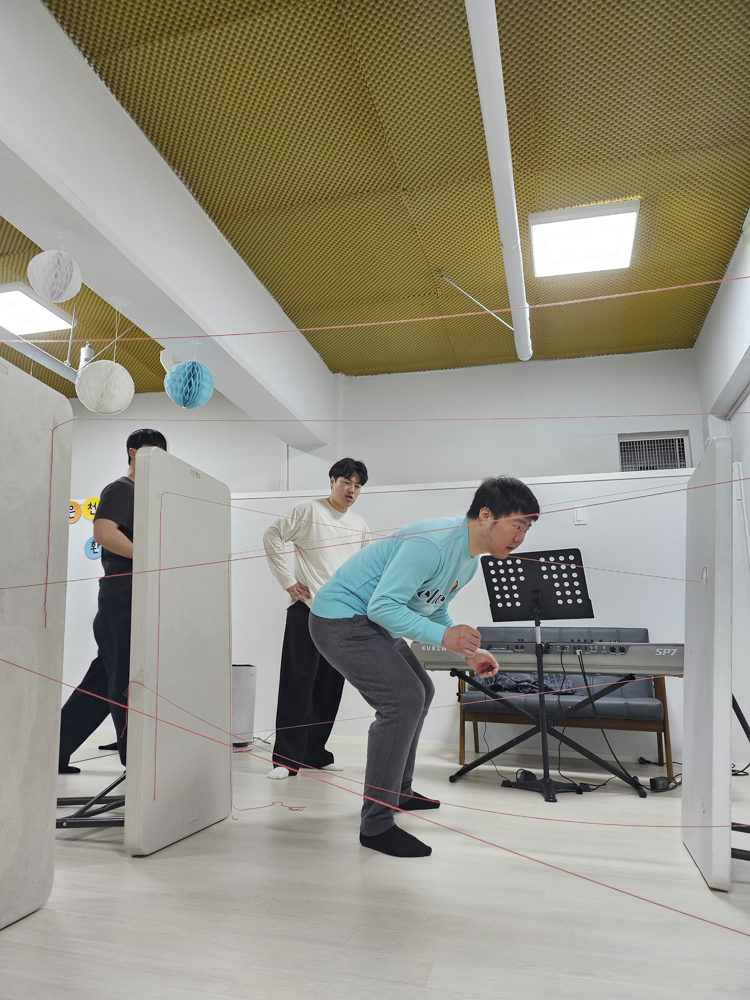 YTo0MTp7czo4OiJGaWxlTmFtZSI7czo0MDoiNjVmNzc1NGYtYjVhZi00MGFiLTlmOTUtNDYxZjg2NmFmYjQ2LmpwZyI7czoxMjoiRmlsZURhdGVUaW1lIjtpOjE3NDIyNTk0Mjg7czo4OiJGaWxlU2l6ZSI7aTo1NzUzODE7czo4OiJGaWxlVHlwZSI7aToyO3M6ODoiTWltZVR5cGUiO3M6MTA6ImltYWdlL2pwZWciO3M6MTM6IlNlY3Rpb25zRm91bmQiO3M6MzA6IkFOWV9UQUcsIElGRDAsIFRIVU1CTkFJTCwgRVhJRiI7czo4OiJDT01QVVRFRCI7YTo4OntzOjQ6Imh0bWwiO3M6MjU6IndpZHRoPSI3NTAiIGhlaWdodD0iMTAwMCIiO3M6NjoiSGVpZ2h0IjtpOjEwMDA7czo1OiJXaWR0aCI7aTo3NTA7czo3OiJJc0NvbG9yIjtpOjE7czoxNzoiQnl0ZU9yZGVyTW90b3JvbGEiO2k6MDtzOjE1OiJBcGVydHVyZUZOdW1iZXIiO3M6NToiZi8xLjgiO3M6MTg6IlRodW1ibmFpbC5GaWxlVHlwZSI7aToyO3M6MTg6IlRodW1ibmFpbC5NaW1lVHlwZSI7czoxMDoiaW1hZ2UvanBlZyI7fXM6NDoiTWFrZSI7czo3OiJzYW1zdW5nIjtzOjU6Ik1vZGVsIjtzOjE0OiJHYWxheHkgWiBGbGlwNSI7czoxMToiWFJlc29sdXRpb24iO3M6NToiMjQwLzEiO3M6MTE6IllSZXNvbHV0aW9uIjtzOjU6IjI0MC8xIjtzOjE0OiJSZXNvbHV0aW9uVW5pdCI7aToyO3M6ODoiU29mdHdhcmUiO3M6NTA6IkFkb2JlIFBob3Rvc2hvcCBMaWdodHJvb20gQ2xhc3NpYyAxNC4yIChNYWNpbnRvc2gpIjtzOjg6IkRhdGVUaW1lIjtzOjE5OiIyMDI1OjAzOjE4IDA5OjU2OjUyIjtzOjE2OiJFeGlmX0lGRF9Qb2ludGVyIjtpOjIyMjtzOjk6IlRIVU1CTkFJTCI7YTo2OntzOjExOiJDb21wcmVzc2lvbiI7aTo2O3M6MTE6IlhSZXNvbHV0aW9uIjtzOjQ6IjcyLzEiO3M6MTE6IllSZXNvbHV0aW9uIjtzOjQ6IjcyLzEiO3M6MTQ6IlJlc29sdXRpb25Vbml0IjtpOjI7czoyMToiSlBFR0ludGVyY2hhbmdlRm9ybWF0IjtpOjc1MDtzOjI3OiJKUEVHSW50ZXJjaGFuZ2VGb3JtYXRMZW5ndGgiO2k6MTI4MTA7fXM6MTI6IkV4cG9zdXJlVGltZSI7czo1OiIxLzEyMCI7czo3OiJGTnVtYmVyIjtzOjU6IjE4LzEwIjtzOjE1OiJFeHBvc3VyZVByb2dyYW0iO2k6MjtzOjE1OiJJU09TcGVlZFJhdGluZ3MiO2k6MzIwO3M6MTE6IkV4aWZWZXJzaW9uIjtzOjQ6IjAyMzEiO3M6MTY6IkRhdGVUaW1lT3JpZ2luYWwiO3M6MTk6IjIwMjU6MDM6MTYgMTY6MzE6NTAiO3M6MTc6IkRhdGVUaW1lRGlnaXRpemVkIjtzOjE5OiIyMDI1OjAzOjE2IDE2OjMxOjUwIjtzOjE5OiJVbmRlZmluZWRUYWc6MHg5MDEwIjtzOjY6IiswOTowMCI7czoxOToiVW5kZWZpbmVkVGFnOjB4OTAxMSI7czo2OiIrMDk6MDAiO3M6MTc6IlNodXR0ZXJTcGVlZFZhbHVlIjtzOjE1OiI2OTA2ODkxLzEwMDAwMDAiO3M6MTM6IkFwZXJ0dXJlVmFsdWUiO3M6MTU6IjE2OTU5OTQvMTAwMDAwMCI7czoxNToiQnJpZ2h0bmVzc1ZhbHVlIjtzOjc6IjE4Ni8xMDAiO3M6MTc6IkV4cG9zdXJlQmlhc1ZhbHVlIjtzOjU6IjAvMTAwIjtzOjE2OiJNYXhBcGVydHVyZVZhbHVlIjtzOjc6IjE2OS8xMDAiO3M6MTI6Ik1ldGVyaW5nTW9kZSI7aToyO3M6NToiRmxhc2giO2k6MDtzOjExOiJGb2NhbExlbmd0aCI7czo3OiI1MDAvMTAwIjtzOjE4OiJTdWJTZWNUaW1lT3JpZ2luYWwiO3M6MzoiNTgzIjtzOjE5OiJTdWJTZWNUaW1lRGlnaXRpemVkIjtzOjM6IjU4MyI7czoxMDoiQ29sb3JTcGFjZSI7aTo2NTUzNTtzOjEyOiJFeHBvc3VyZU1vZGUiO2k6MDtzOjEyOiJXaGl0ZUJhbGFuY2UiO2k6MDtzOjE2OiJEaWdpdGFsWm9vbVJhdGlvIjtzOjc6IjEwMC8xMDAiO3M6MjE6IkZvY2FsTGVuZ3RoSW4zNW1tRmlsbSI7aToyNDtzOjE2OiJTY2VuZUNhcHR1cmVUeXBlIjtpOjA7fQ==