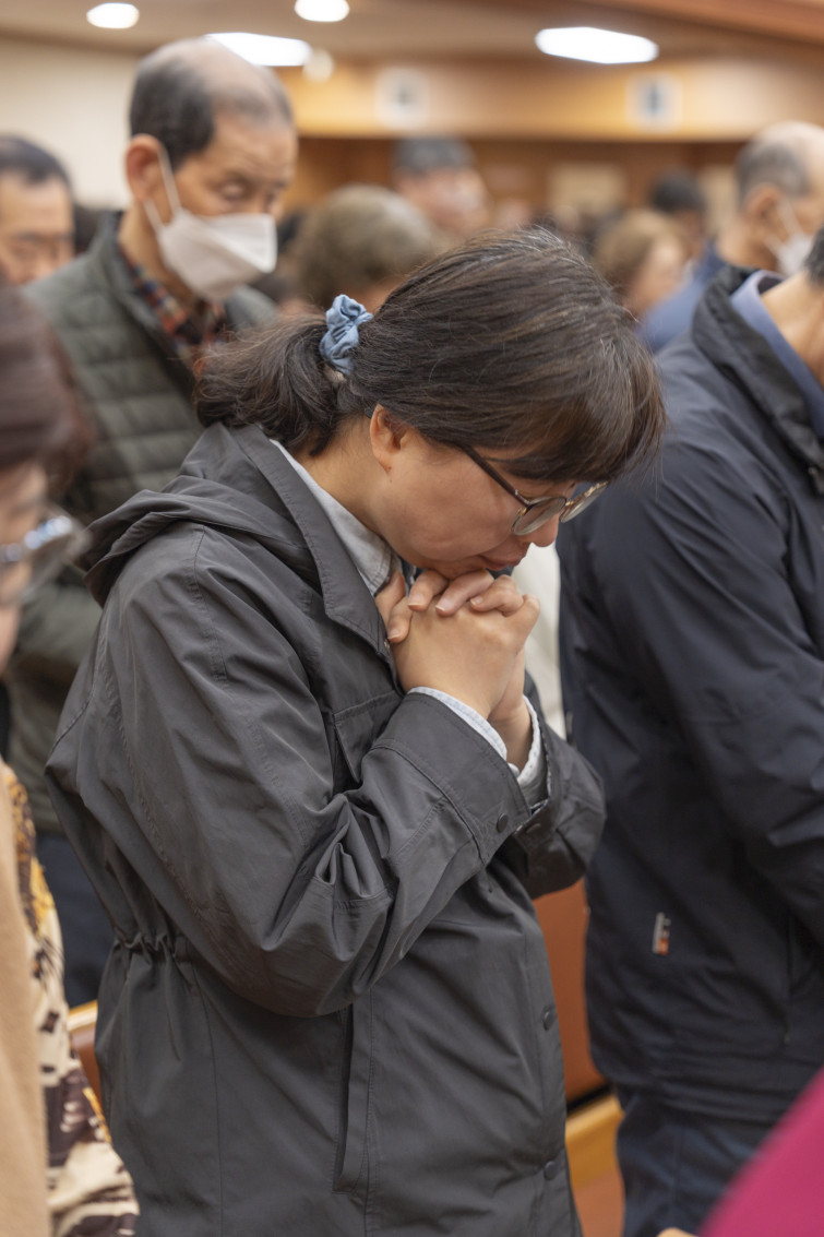 YTo1ODp7czo4OiJGaWxlTmFtZSI7czo0MDoiMDYxNzUwNWMtY2NhNC00ZTNlLTlkNjQtMjkyNTY1NjQ0ZWEyLmpwZyI7czoxMjoiRmlsZURhdGVUaW1lIjtpOjE3NzU2MTUyMzc7czo4OiJGaWxlU2l6ZSI7aToyMTIyNDAyO3M6ODoiRmlsZVR5cGUiO2k6MjtzOjg6Ik1pbWVUeXBlIjtzOjEwOiJpbWFnZS9qcGVnIjtzOjEzOiJTZWN0aW9uc0ZvdW5kIjtzOjMwOiJBTllfVEFHLCBJRkQwLCBUSFVNQk5BSUwsIEVYSUYiO3M6ODoiQ09NUFVURUQiO2E6OTp7czo0OiJodG1sIjtzOjI2OiJ3aWR0aD0iMTYzNSIgaGVpZ2h0PSIyNDUzIiI7czo2OiJIZWlnaHQiO2k6MjQ1MztzOjU6IldpZHRoIjtpOjE2MzU7czo3OiJJc0NvbG9yIjtpOjE7czoxNzoiQnl0ZU9yZGVyTW90b3JvbGEiO2k6MDtzOjE1OiJBcGVydHVyZUZOdW1iZXIiO3M6NToiZi8yLjgiO3M6OToiQ29weXJpZ2h0IjtzOjQ6IllBQkMiO3M6MTg6IlRodW1ibmFpbC5GaWxlVHlwZSI7aToyO3M6MTg6IlRodW1ibmFpbC5NaW1lVHlwZSI7czoxMDoiaW1hZ2UvanBlZyI7fXM6NDoiTWFrZSI7czo0OiJTT05ZIjtzOjU6Ik1vZGVsIjtzOjg6IklMQ0UtN000IjtzOjExOiJYUmVzb2x1dGlvbiI7czo1OiIyNDAvMSI7czoxMToiWVJlc29sdXRpb24iO3M6NToiMjQwLzEiO3M6MTQ6IlJlc29sdXRpb25Vbml0IjtpOjI7czo4OiJTb2Z0d2FyZSI7czo1MDoiQWRvYmUgUGhvdG9zaG9wIExpZ2h0cm9vbSBDbGFzc2ljIDE1LjIgKE1hY2ludG9zaCkiO3M6ODoiRGF0ZVRpbWUiO3M6MTk6IjIwMjY6MDQ6MDUgMTQ6NDQ6MDIiO3M6NjoiQXJ0aXN0IjtzOjc6IllBQkNfU0ciO3M6OToiQ29weXJpZ2h0IjtzOjQ6IllBQkMiO3M6MTY6IkV4aWZfSUZEX1BvaW50ZXIiO2k6MjUyO3M6OToiVEhVTUJOQUlMIjthOjY6e3M6MTE6IkNvbXByZXNzaW9uIjtpOjY7czoxMToiWFJlc29sdXRpb24iO3M6NDoiNzIvMSI7czoxMToiWVJlc29sdXRpb24iO3M6NDoiNzIvMSI7czoxNDoiUmVzb2x1dGlvblVuaXQiO2k6MjtzOjIxOiJKUEVHSW50ZXJjaGFuZ2VGb3JtYXQiO2k6MTAzODtzOjI3OiJKUEVHSW50ZXJjaGFuZ2VGb3JtYXRMZW5ndGgiO2k6MTM3NjA7fXM6MTI6IkV4cG9zdXJlVGltZSI7czo0OiIxLzYwIjtzOjc6IkZOdW1iZXIiO3M6NToiMjgvMTAiO3M6MTU6IkV4cG9zdXJlUHJvZ3JhbSI7aToxO3M6MTU6IklTT1NwZWVkUmF0aW5ncyI7aToyNTA7czoxOToiVW5kZWZpbmVkVGFnOjB4ODgzMCI7aToyO3M6MTk6IlVuZGVmaW5lZFRhZzoweDg4MzIiO2k6MjUwO3M6MTE6IkV4aWZWZXJzaW9uIjtzOjQ6IjAyMzIiO3M6MTY6IkRhdGVUaW1lT3JpZ2luYWwiO3M6MTk6IjIwMjY6MDQ6MDUgMTA6MzY6MjMiO3M6MTc6IkRhdGVUaW1lRGlnaXRpemVkIjtzOjE5OiIyMDI2OjA0OjA1IDEwOjM2OjIzIjtzOjE5OiJVbmRlZmluZWRUYWc6MHg5MDEwIjtzOjY6IiswOTowMCI7czoxOToiVW5kZWZpbmVkVGFnOjB4OTAxMSI7czo2OiIrMDk6MDAiO3M6MTk6IlVuZGVmaW5lZFRhZzoweDkwMTIiO3M6NjoiKzA5OjAwIjtzOjE3OiJTaHV0dGVyU3BlZWRWYWx1ZSI7czoxNToiNTkwNjg5MS8xMDAwMDAwIjtzOjEzOiJBcGVydHVyZVZhbHVlIjtzOjE1OiIyOTcwODU0LzEwMDAwMDAiO3M6MTU6IkJyaWdodG5lc3NWYWx1ZSI7czo4OiI1NDQvMjU2MCI7czoxNzoiRXhwb3N1cmVCaWFzVmFsdWUiO3M6NDoiMC8xMCI7czoxNjoiTWF4QXBlcnR1cmVWYWx1ZSI7czo3OiI3NjAvMjU2IjtzOjEyOiJNZXRlcmluZ01vZGUiO2k6NTtzOjExOiJMaWdodFNvdXJjZSI7aTowO3M6NToiRmxhc2giO2k6MTY7czoxMToiRm9jYWxMZW5ndGgiO3M6NjoiNjgwLzEwIjtzOjE4OiJTdWJTZWNUaW1lT3JpZ2luYWwiO3M6MzoiNTg2IjtzOjE5OiJTdWJTZWNUaW1lRGlnaXRpemVkIjtzOjM6IjU4NiI7czoxMDoiQ29sb3JTcGFjZSI7aTo2NTUzNTtzOjIxOiJGb2NhbFBsYW5lWFJlc29sdXRpb24iO3M6MTQ6IjY0NDQ5MzM5LzMyNzY4IjtzOjIxOiJGb2NhbFBsYW5lWVJlc29sdXRpb24iO3M6MTQ6IjY0NDQ5MzM5LzMyNzY4IjtzOjI0OiJGb2NhbFBsYW5lUmVzb2x1dGlvblVuaXQiO2k6MztzOjEwOiJGaWxlU291cmNlIjtzOjE6IgMiO3M6OToiU2NlbmVUeXBlIjtzOjE6IgEiO3M6MTQ6IkN1c3RvbVJlbmRlcmVkIjtpOjA7czoxMjoiRXhwb3N1cmVNb2RlIjtpOjE7czoxMjoiV2hpdGVCYWxhbmNlIjtpOjA7czoxNjoiRGlnaXRhbFpvb21SYXRpbyI7czo1OiIxNi8xNiI7czoyMToiRm9jYWxMZW5ndGhJbjM1bW1GaWxtIjtpOjY4O3M6MTY6IlNjZW5lQ2FwdHVyZVR5cGUiO2k6MDtzOjg6IkNvbnRyYXN0IjtpOjA7czoxMDoiU2F0dXJhdGlvbiI7aTowO3M6OToiU2hhcnBuZXNzIjtpOjA7czoxOToiVW5kZWZpbmVkVGFnOjB4QTQzMiI7YTo0OntpOjA7czo2OiIyNDAvMTAiO2k6MTtzOjY6IjcwMC8xMCI7aToyO3M6NToiMjgvMTAiO2k6MztzOjU6IjI4LzEwIjt9czoxOToiVW5kZWZpbmVkVGFnOjB4QTQzNCI7czoyMToiRkUgMjQtNzBtbSBGMi44IEdNIElJIjt9