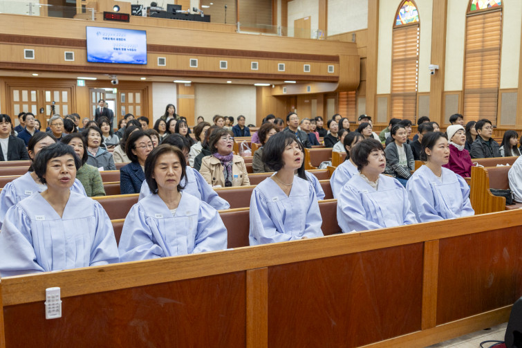 YTo1ODp7czo4OiJGaWxlTmFtZSI7czo0MDoiMDlmMjI3MDQtZmRiMi00OGM5LTk4NDItOGJlZTQ4YjM1YzEwLmpwZyI7czoxMjoiRmlsZURhdGVUaW1lIjtpOjE3NzUzNjgxMzI7czo4OiJGaWxlU2l6ZSI7aToxNDQ5ODU4O3M6ODoiRmlsZVR5cGUiO2k6MjtzOjg6Ik1pbWVUeXBlIjtzOjEwOiJpbWFnZS9qcGVnIjtzOjEzOiJTZWN0aW9uc0ZvdW5kIjtzOjMwOiJBTllfVEFHLCBJRkQwLCBUSFVNQk5BSUwsIEVYSUYiO3M6ODoiQ09NUFVURUQiO2E6OTp7czo0OiJodG1sIjtzOjI2OiJ3aWR0aD0iMTYxMyIgaGVpZ2h0PSIxMDc1IiI7czo2OiJIZWlnaHQiO2k6MTA3NTtzOjU6IldpZHRoIjtpOjE2MTM7czo3OiJJc0NvbG9yIjtpOjE7czoxNzoiQnl0ZU9yZGVyTW90b3JvbGEiO2k6MDtzOjE1OiJBcGVydHVyZUZOdW1iZXIiO3M6NToiZi8yLjgiO3M6OToiQ29weXJpZ2h0IjtzOjQ6IllBQkMiO3M6MTg6IlRodW1ibmFpbC5GaWxlVHlwZSI7aToyO3M6MTg6IlRodW1ibmFpbC5NaW1lVHlwZSI7czoxMDoiaW1hZ2UvanBlZyI7fXM6NDoiTWFrZSI7czo0OiJTT05ZIjtzOjU6Ik1vZGVsIjtzOjg6IklMQ0UtN000IjtzOjExOiJYUmVzb2x1dGlvbiI7czo1OiIyNDAvMSI7czoxMToiWVJlc29sdXRpb24iO3M6NToiMjQwLzEiO3M6MTQ6IlJlc29sdXRpb25Vbml0IjtpOjI7czo4OiJTb2Z0d2FyZSI7czo1MDoiQWRvYmUgUGhvdG9zaG9wIExpZ2h0cm9vbSBDbGFzc2ljIDE1LjIgKE1hY2ludG9zaCkiO3M6ODoiRGF0ZVRpbWUiO3M6MTk6IjIwMjY6MDQ6MDUgMTQ6MzA6NTMiO3M6NjoiQXJ0aXN0IjtzOjc6IllBQkNfU0ciO3M6OToiQ29weXJpZ2h0IjtzOjQ6IllBQkMiO3M6MTY6IkV4aWZfSUZEX1BvaW50ZXIiO2k6MjUyO3M6OToiVEhVTUJOQUlMIjthOjY6e3M6MTE6IkNvbXByZXNzaW9uIjtpOjY7czoxMToiWFJlc29sdXRpb24iO3M6NDoiNzIvMSI7czoxMToiWVJlc29sdXRpb24iO3M6NDoiNzIvMSI7czoxNDoiUmVzb2x1dGlvblVuaXQiO2k6MjtzOjIxOiJKUEVHSW50ZXJjaGFuZ2VGb3JtYXQiO2k6MTAzODtzOjI3OiJKUEVHSW50ZXJjaGFuZ2VGb3JtYXRMZW5ndGgiO2k6MTk2NjE7fXM6MTI6IkV4cG9zdXJlVGltZSI7czo1OiIxLzEyNSI7czo3OiJGTnVtYmVyIjtzOjU6IjI4LzEwIjtzOjE1OiJFeHBvc3VyZVByb2dyYW0iO2k6MTtzOjE1OiJJU09TcGVlZFJhdGluZ3MiO2k6MjUwO3M6MTk6IlVuZGVmaW5lZFRhZzoweDg4MzAiO2k6MjtzOjE5OiJVbmRlZmluZWRUYWc6MHg4ODMyIjtpOjI1MDtzOjExOiJFeGlmVmVyc2lvbiI7czo0OiIwMjMyIjtzOjE2OiJEYXRlVGltZU9yaWdpbmFsIjtzOjE5OiIyMDI2OjA0OjA0IDEzOjU4OjU2IjtzOjE3OiJEYXRlVGltZURpZ2l0aXplZCI7czoxOToiMjAyNjowNDowNCAxMzo1ODo1NiI7czoxOToiVW5kZWZpbmVkVGFnOjB4OTAxMCI7czo2OiIrMDk6MDAiO3M6MTk6IlVuZGVmaW5lZFRhZzoweDkwMTEiO3M6NjoiKzA5OjAwIjtzOjE5OiJVbmRlZmluZWRUYWc6MHg5MDEyIjtzOjY6IiswOTowMCI7czoxNzoiU2h1dHRlclNwZWVkVmFsdWUiO3M6MTU6IjY5NjU3ODQvMTAwMDAwMCI7czoxMzoiQXBlcnR1cmVWYWx1ZSI7czoxNToiMjk3MDg1NC8xMDAwMDAwIjtzOjE1OiJCcmlnaHRuZXNzVmFsdWUiO3M6OToiNjA5NC8yNTYwIjtzOjE3OiJFeHBvc3VyZUJpYXNWYWx1ZSI7czo0OiIwLzEwIjtzOjE2OiJNYXhBcGVydHVyZVZhbHVlIjtzOjc6Ijc2MC8yNTYiO3M6MTI6Ik1ldGVyaW5nTW9kZSI7aTo1O3M6MTE6IkxpZ2h0U291cmNlIjtpOjA7czo1OiJGbGFzaCI7aToxMztzOjExOiJGb2NhbExlbmd0aCI7czo2OiIyNDAvMTAiO3M6MTg6IlN1YlNlY1RpbWVPcmlnaW5hbCI7czozOiIxNjYiO3M6MTk6IlN1YlNlY1RpbWVEaWdpdGl6ZWQiO3M6MzoiMTY2IjtzOjEwOiJDb2xvclNwYWNlIjtpOjY1NTM1O3M6MjE6IkZvY2FsUGxhbmVYUmVzb2x1dGlvbiI7czoxNDoiNjQ0NDkzMzkvMzI3NjgiO3M6MjE6IkZvY2FsUGxhbmVZUmVzb2x1dGlvbiI7czoxNDoiNjQ0NDkzMzkvMzI3NjgiO3M6MjQ6IkZvY2FsUGxhbmVSZXNvbHV0aW9uVW5pdCI7aTozO3M6MTA6IkZpbGVTb3VyY2UiO3M6MToiAyI7czo5OiJTY2VuZVR5cGUiO3M6MToiASI7czoxNDoiQ3VzdG9tUmVuZGVyZWQiO2k6MDtzOjEyOiJFeHBvc3VyZU1vZGUiO2k6MTtzOjEyOiJXaGl0ZUJhbGFuY2UiO2k6MDtzOjE2OiJEaWdpdGFsWm9vbVJhdGlvIjtzOjU6IjE2LzE2IjtzOjIxOiJGb2NhbExlbmd0aEluMzVtbUZpbG0iO2k6MzY7czoxNjoiU2NlbmVDYXB0dXJlVHlwZSI7aTowO3M6ODoiQ29udHJhc3QiO2k6MDtzOjEwOiJTYXR1cmF0aW9uIjtpOjA7czo5OiJTaGFycG5lc3MiO2k6MDtzOjE5OiJVbmRlZmluZWRUYWc6MHhBNDMyIjthOjQ6e2k6MDtzOjY6IjI0MC8xMCI7aToxO3M6NjoiNzAwLzEwIjtpOjI7czo1OiIyOC8xMCI7aTozO3M6NToiMjgvMTAiO31zOjE5OiJVbmRlZmluZWRUYWc6MHhBNDM0IjtzOjIxOiJGRSAyNC03MG1tIEYyLjggR00gSUkiO30=