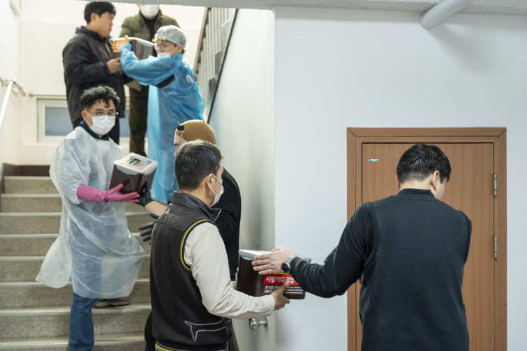 YTo1ODp7czo4OiJGaWxlTmFtZSI7czo0MDoiMGMzOTA2YTktMjk1Yi00MjliLWJhMGEtY2FjYWJlZGRhNTU0LmpwZyI7czoxMjoiRmlsZURhdGVUaW1lIjtpOjE3NjQ4MzQ2Mjg7czo4OiJGaWxlU2l6ZSI7aToxMDU0NDcyO3M6ODoiRmlsZVR5cGUiO2k6MjtzOjg6Ik1pbWVUeXBlIjtzOjEwOiJpbWFnZS9qcGVnIjtzOjEzOiJTZWN0aW9uc0ZvdW5kIjtzOjMwOiJBTllfVEFHLCBJRkQwLCBUSFVNQk5BSUwsIEVYSUYiO3M6ODoiQ09NUFVURUQiO2E6OTp7czo0OiJodG1sIjtzOjI2OiJ3aWR0aD0iMTcxNCIgaGVpZ2h0PSIxMTQzIiI7czo2OiJIZWlnaHQiO2k6MTE0MztzOjU6IldpZHRoIjtpOjE3MTQ7czo3OiJJc0NvbG9yIjtpOjE7czoxNzoiQnl0ZU9yZGVyTW90b3JvbGEiO2k6MDtzOjE1OiJBcGVydHVyZUZOdW1iZXIiO3M6NToiZi8yLjgiO3M6OToiQ29weXJpZ2h0IjtzOjQ6IllBQkMiO3M6MTg6IlRodW1ibmFpbC5GaWxlVHlwZSI7aToyO3M6MTg6IlRodW1ibmFpbC5NaW1lVHlwZSI7czoxMDoiaW1hZ2UvanBlZyI7fXM6NDoiTWFrZSI7czo0OiJTT05ZIjtzOjU6Ik1vZGVsIjtzOjg6IklMQ0UtN000IjtzOjExOiJYUmVzb2x1dGlvbiI7czo1OiIyNDAvMSI7czoxMToiWVJlc29sdXRpb24iO3M6NToiMjQwLzEiO3M6MTQ6IlJlc29sdXRpb25Vbml0IjtpOjI7czo4OiJTb2Z0d2FyZSI7czo1MjoiQWRvYmUgUGhvdG9zaG9wIExpZ2h0cm9vbSBDbGFzc2ljIDE1LjAuMSAoTWFjaW50b3NoKSI7czo4OiJEYXRlVGltZSI7czoxOToiMjAyNToxMjowNCAxNTo0NzowMCI7czo2OiJBcnRpc3QiO3M6NzoiWUFCQ19TRyI7czo5OiJDb3B5cmlnaHQiO3M6NDoiWUFCQyI7czoxNjoiRXhpZl9JRkRfUG9pbnRlciI7aToyNTQ7czo5OiJUSFVNQk5BSUwiO2E6Njp7czoxMToiQ29tcHJlc3Npb24iO2k6NjtzOjExOiJYUmVzb2x1dGlvbiI7czo0OiI3Mi8xIjtzOjExOiJZUmVzb2x1dGlvbiI7czo0OiI3Mi8xIjtzOjE0OiJSZXNvbHV0aW9uVW5pdCI7aToyO3M6MjE6IkpQRUdJbnRlcmNoYW5nZUZvcm1hdCI7aToxMDQwO3M6Mjc6IkpQRUdJbnRlcmNoYW5nZUZvcm1hdExlbmd0aCI7aToxMzE2Nzt9czoxMjoiRXhwb3N1cmVUaW1lIjtzOjQ6IjEvODAiO3M6NzoiRk51bWJlciI7czo1OiIyOC8xMCI7czoxNToiRXhwb3N1cmVQcm9ncmFtIjtpOjE7czoxNToiSVNPU3BlZWRSYXRpbmdzIjtpOjIwMDtzOjE5OiJVbmRlZmluZWRUYWc6MHg4ODMwIjtpOjI7czoxOToiVW5kZWZpbmVkVGFnOjB4ODgzMiI7aToyMDA7czoxMToiRXhpZlZlcnNpb24iO3M6NDoiMDIzMiI7czoxNjoiRGF0ZVRpbWVPcmlnaW5hbCI7czoxOToiMjAyNToxMjowNCAxMToyMzo1NSI7czoxNzoiRGF0ZVRpbWVEaWdpdGl6ZWQiO3M6MTk6IjIwMjU6MTI6MDQgMTE6MjM6NTUiO3M6MTk6IlVuZGVmaW5lZFRhZzoweDkwMTAiO3M6NjoiKzA5OjAwIjtzOjE5OiJVbmRlZmluZWRUYWc6MHg5MDExIjtzOjY6IiswOTowMCI7czoxOToiVW5kZWZpbmVkVGFnOjB4OTAxMiI7czo2OiIrMDk6MDAiO3M6MTc6IlNodXR0ZXJTcGVlZFZhbHVlIjtzOjE1OiI2MzIxOTI4LzEwMDAwMDAiO3M6MTM6IkFwZXJ0dXJlVmFsdWUiO3M6MTU6IjI5NzA4NTQvMTAwMDAwMCI7czoxNToiQnJpZ2h0bmVzc1ZhbHVlIjtzOjk6IjUzNzQvMjU2MCI7czoxNzoiRXhwb3N1cmVCaWFzVmFsdWUiO3M6NDoiMC8xMCI7czoxNjoiTWF4QXBlcnR1cmVWYWx1ZSI7czo3OiI3NjAvMjU2IjtzOjEyOiJNZXRlcmluZ01vZGUiO2k6NTtzOjExOiJMaWdodFNvdXJjZSI7aTowO3M6NToiRmxhc2giO2k6MTM7czoxMToiRm9jYWxMZW5ndGgiO3M6NjoiNTAwLzEwIjtzOjE4OiJTdWJTZWNUaW1lT3JpZ2luYWwiO3M6MzoiMTcyIjtzOjE5OiJTdWJTZWNUaW1lRGlnaXRpemVkIjtzOjM6IjE3MiI7czoxMDoiQ29sb3JTcGFjZSI7aTo2NTUzNTtzOjIxOiJGb2NhbFBsYW5lWFJlc29sdXRpb24iO3M6MTQ6IjY0NDQ5MzM5LzMyNzY4IjtzOjIxOiJGb2NhbFBsYW5lWVJlc29sdXRpb24iO3M6MTQ6IjY0NDQ5MzM5LzMyNzY4IjtzOjI0OiJGb2NhbFBsYW5lUmVzb2x1dGlvblVuaXQiO2k6MztzOjEwOiJGaWxlU291cmNlIjtzOjE6IgMiO3M6OToiU2NlbmVUeXBlIjtzOjE6IgEiO3M6MTQ6IkN1c3RvbVJlbmRlcmVkIjtpOjA7czoxMjoiRXhwb3N1cmVNb2RlIjtpOjE7czoxMjoiV2hpdGVCYWxhbmNlIjtpOjE7czoxNjoiRGlnaXRhbFpvb21SYXRpbyI7czo1OiIxNi8xNiI7czoyMToiRm9jYWxMZW5ndGhJbjM1bW1GaWxtIjtpOjUwO3M6MTY6IlNjZW5lQ2FwdHVyZVR5cGUiO2k6MDtzOjg6IkNvbnRyYXN0IjtpOjA7czoxMDoiU2F0dXJhdGlvbiI7aTowO3M6OToiU2hhcnBuZXNzIjtpOjA7czoxOToiVW5kZWZpbmVkVGFnOjB4QTQzMiI7YTo0OntpOjA7czo2OiIyNDAvMTAiO2k6MTtzOjY6IjcwMC8xMCI7aToyO3M6NToiMjgvMTAiO2k6MztzOjU6IjI4LzEwIjt9czoxOToiVW5kZWZpbmVkVGFnOjB4QTQzNCI7czoyMToiRkUgMjQtNzBtbSBGMi44IEdNIElJIjt9