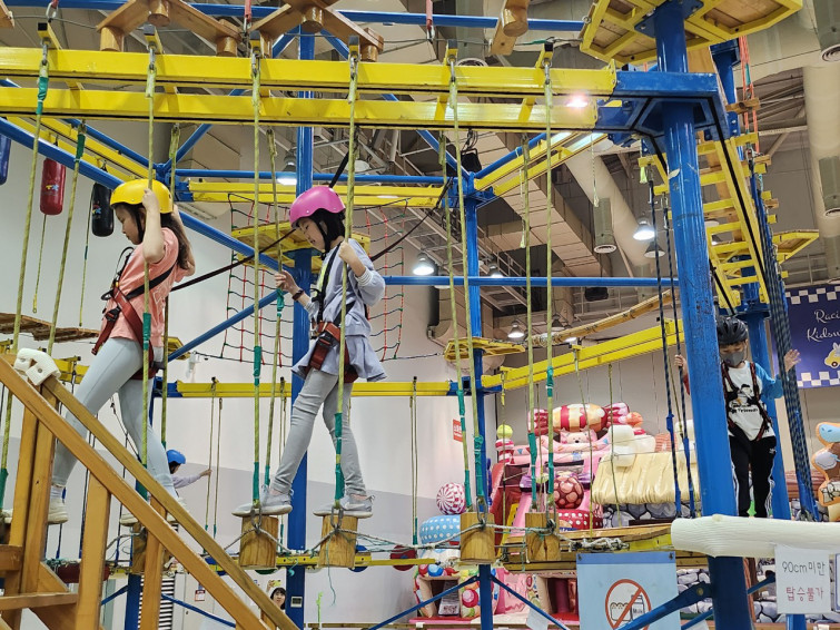 YTo1MTp7czo4OiJGaWxlTmFtZSI7czo0MDoiMGU1NmM3MmItODdlYS00OGYwLTllMDktMWY3YmFlYmY4M2YxLmpwZyI7czoxMjoiRmlsZURhdGVUaW1lIjtpOjE2OTcxOTAzMzc7czo4OiJGaWxlU2l6ZSI7aTo0NTU3NTE7czo4OiJGaWxlVHlwZSI7aToyO3M6ODoiTWltZVR5cGUiO3M6MTA6ImltYWdlL2pwZWciO3M6MTM6IlNlY3Rpb25zRm91bmQiO3M6MTk6IkFOWV9UQUcsIElGRDAsIEVYSUYiO3M6ODoiQ09NUFVURUQiO2E6Njp7czo0OiJodG1sIjtzOjI1OiJ3aWR0aD0iMTI4MCIgaGVpZ2h0PSI5NjAiIjtzOjY6IkhlaWdodCI7aTo5NjA7czo1OiJXaWR0aCI7aToxMjgwO3M6NzoiSXNDb2xvciI7aToxO3M6MTc6IkJ5dGVPcmRlck1vdG9yb2xhIjtpOjE7czoxNToiQXBlcnR1cmVGTnVtYmVyIjtzOjU6ImYvMS44Ijt9czoxMToiQ29tcHJlc3Npb24iO2k6NjtzOjIxOiJKUEVHSW50ZXJjaGFuZ2VGb3JtYXQiO2k6ODM4O3M6Mjc6IkpQRUdJbnRlcmNoYW5nZUZvcm1hdExlbmd0aCI7aTo2MzUxNjtzOjExOiJJbWFnZUxlbmd0aCI7aTo5NjA7czo0OiJNYWtlIjtzOjc6InNhbXN1bmciO3M6MTE6Ik9yaWVudGF0aW9uIjtpOjE7czo4OiJEYXRlVGltZSI7czoxOToiMjAyMzoxMDowNyAxMzo0MDowMiI7czoxMToiWVJlc29sdXRpb24iO3M6NDoiNzIvMSI7czoxMToiWFJlc29sdXRpb24iO3M6NDoiNzIvMSI7czoxMDoiSW1hZ2VXaWR0aCI7aToxMjgwO3M6NToiTW9kZWwiO3M6ODoiU00tRjcyMU4iO3M6ODoiU29mdHdhcmUiO3M6MTM6IkY3MjFOS1NVMkRXSDUiO3M6MTY6IllDYkNyUG9zaXRpb25pbmciO2k6MTtzOjE2OiJFeGlmX0lGRF9Qb2ludGVyIjtpOjI2MTtzOjE0OiJSZXNvbHV0aW9uVW5pdCI7aToyO3M6MTM6IkFwZXJ0dXJlVmFsdWUiO3M6NzoiMTY5LzEwMCI7czoxMToiRXhpZlZlcnNpb24iO3M6NDoiMDIyMCI7czoxNzoiRXhwb3N1cmVCaWFzVmFsdWUiO3M6NToiMC8xMDAiO3M6MTU6IkV4cG9zdXJlUHJvZ3JhbSI7aToyO3M6MTA6IkNvbG9yU3BhY2UiO2k6MTtzOjEzOiJJbWFnZVVuaXF1ZUlEIjtzOjExOiJKMTBRTE9MMDBNTSI7czoxNjoiTWF4QXBlcnR1cmVWYWx1ZSI7czo3OiIxNjkvMTAwIjtzOjE1OiJFeGlmSW1hZ2VMZW5ndGgiO2k6MzAwMDtzOjE1OiJCcmlnaHRuZXNzVmFsdWUiO3M6NzoiMjEzLzEwMCI7czoxNjoiRGF0ZVRpbWVPcmlnaW5hbCI7czoxOToiMjAyMzoxMDowNyAxMzo0MDowMiI7czoxODoiU3ViU2VjVGltZU9yaWdpbmFsIjtzOjM6IjE1OSI7czoxMjoiV2hpdGVCYWxhbmNlIjtpOjA7czoxMjoiRXhwb3N1cmVNb2RlIjtpOjA7czoxMjoiRXhwb3N1cmVUaW1lIjtzOjg6IjgzLzEwMDAwIjtzOjE5OiJVbmRlZmluZWRUYWc6MHg5MDEwIjtzOjY6IiswOTowMCI7czo1OiJGbGFzaCI7aTowO3M6MTA6IlN1YlNlY1RpbWUiO3M6MzoiMTU5IjtzOjc6IkZOdW1iZXIiO3M6MTE6IjE4MDAwLzEwMDAwIjtzOjE0OiJFeGlmSW1hZ2VXaWR0aCI7aTo0MDAwO3M6MTU6IklTT1NwZWVkUmF0aW5ncyI7aToyNTA7czoyMToiRm9jYWxMZW5ndGhJbjM1bW1GaWxtIjtpOjI0O3M6MTk6IlN1YlNlY1RpbWVEaWdpdGl6ZWQiO3M6MzoiMTU5IjtzOjE2OiJEaWdpdGFsWm9vbVJhdGlvIjtzOjExOiIxNDYwMC8xMDAwMCI7czoxNzoiRGF0ZVRpbWVEaWdpdGl6ZWQiO3M6MTk6IjIwMjM6MTA6MDcgMTM6NDA6MDIiO3M6MTE6IkZvY2FsTGVuZ3RoIjtzOjc6IjUwMC8xMDAiO3M6MTI6Ik1ldGVyaW5nTW9kZSI7aToyO3M6MTk6IlVuZGVmaW5lZFRhZzoweDkwMTEiO3M6NjoiKzA5OjAwIjtzOjE2OiJTY2VuZUNhcHR1cmVUeXBlIjtpOjA7czoxMToiTGlnaHRTb3VyY2UiO2k6MDt9