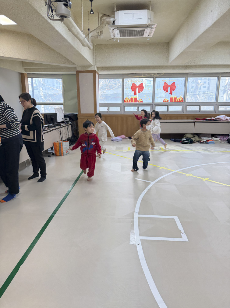 YTo0Njp7czo4OiJGaWxlTmFtZSI7czo0MDoiMGZiMjUwMTgtMDdkZS00ZWZiLWFmY2ItYzdjNjliOTQyYjE3LmpwZyI7czoxMjoiRmlsZURhdGVUaW1lIjtpOjE3Njk2NTA4NDc7czo4OiJGaWxlU2l6ZSI7aToxNzQ5MjA0O3M6ODoiRmlsZVR5cGUiO2k6MjtzOjg6Ik1pbWVUeXBlIjtzOjEwOiJpbWFnZS9qcGVnIjtzOjEzOiJTZWN0aW9uc0ZvdW5kIjtzOjMwOiJBTllfVEFHLCBJRkQwLCBUSFVNQk5BSUwsIEVYSUYiO3M6ODoiQ09NUFVURUQiO2E6ODp7czo0OiJodG1sIjtzOjI2OiJ3aWR0aD0iMTQ5OSIgaGVpZ2h0PSIxOTk5IiI7czo2OiJIZWlnaHQiO2k6MTk5OTtzOjU6IldpZHRoIjtpOjE0OTk7czo3OiJJc0NvbG9yIjtpOjE7czoxNzoiQnl0ZU9yZGVyTW90b3JvbGEiO2k6MDtzOjE1OiJBcGVydHVyZUZOdW1iZXIiO3M6NToiZi8xLjgiO3M6MTg6IlRodW1ibmFpbC5GaWxlVHlwZSI7aToyO3M6MTg6IlRodW1ibmFpbC5NaW1lVHlwZSI7czoxMDoiaW1hZ2UvanBlZyI7fXM6NDoiTWFrZSI7czo1OiJBcHBsZSI7czo1OiJNb2RlbCI7czoxMzoiaVBob25lIDE3IFBybyI7czoxMToiWFJlc29sdXRpb24iO3M6NToiMjQwLzEiO3M6MTE6IllSZXNvbHV0aW9uIjtzOjU6IjI0MC8xIjtzOjE0OiJSZXNvbHV0aW9uVW5pdCI7aToyO3M6ODoiU29mdHdhcmUiO3M6NTI6IkFkb2JlIFBob3Rvc2hvcCBMaWdodHJvb20gQ2xhc3NpYyAxNS4xLjEgKE1hY2ludG9zaCkiO3M6ODoiRGF0ZVRpbWUiO3M6MTk6IjIwMjY6MDE6MjkgMTA6Mzk6MjEiO3M6MTY6IkV4aWZfSUZEX1BvaW50ZXIiO2k6MjIwO3M6OToiVEhVTUJOQUlMIjthOjY6e3M6MTE6IkNvbXByZXNzaW9uIjtpOjY7czoxMToiWFJlc29sdXRpb24iO3M6NDoiNzIvMSI7czoxMToiWVJlc29sdXRpb24iO3M6NDoiNzIvMSI7czoxNDoiUmVzb2x1dGlvblVuaXQiO2k6MjtzOjIxOiJKUEVHSW50ZXJjaGFuZ2VGb3JtYXQiO2k6ODk0O3M6Mjc6IkpQRUdJbnRlcmNoYW5nZUZvcm1hdExlbmd0aCI7aToxMzQ4MTt9czoxMjoiRXhwb3N1cmVUaW1lIjtzOjU6IjEvMjEwIjtzOjc6IkZOdW1iZXIiO3M6NToiMTgvMTAiO3M6MTU6IkV4cG9zdXJlUHJvZ3JhbSI7aToyO3M6MTU6IklTT1NwZWVkUmF0aW5ncyI7aToyMDA7czoxMToiRXhpZlZlcnNpb24iO3M6NDoiMDIzMiI7czoxNjoiRGF0ZVRpbWVPcmlnaW5hbCI7czoxOToiMjAyNjowMToyNSAxMjozNDoyMCI7czoxNzoiRGF0ZVRpbWVEaWdpdGl6ZWQiO3M6MTk6IjIwMjY6MDE6MjUgMTI6MzQ6MjAiO3M6MTk6IlVuZGVmaW5lZFRhZzoweDkwMTAiO3M6NjoiKzA5OjAwIjtzOjE5OiJVbmRlZmluZWRUYWc6MHg5MDExIjtzOjY6IiswOTowMCI7czoxOToiVW5kZWZpbmVkVGFnOjB4OTAxMiI7czo2OiIrMDk6MDAiO3M6MTc6IlNodXR0ZXJTcGVlZFZhbHVlIjtzOjE1OiI3NzE0MjQ2LzEwMDAwMDAiO3M6MTM6IkFwZXJ0dXJlVmFsdWUiO3M6MTU6IjE2OTU5OTQvMTAwMDAwMCI7czoxNToiQnJpZ2h0bmVzc1ZhbHVlIjtzOjEwOiI0MzQ0My85MzE3IjtzOjE3OiJFeHBvc3VyZUJpYXNWYWx1ZSI7czoxMToiNDU2NjQvNjg2MzMiO3M6MTI6Ik1ldGVyaW5nTW9kZSI7aTo1O3M6NToiRmxhc2giO2k6MTY7czoxMToiRm9jYWxMZW5ndGgiO3M6MTI6IjI1MTc3My8zNzIxNyI7czoxNToiU3ViamVjdExvY2F0aW9uIjthOjQ6e2k6MDtpOjI4NTM7aToxO2k6MjE0MDtpOjI7aTozMTQyO2k6MztpOjE4ODE7fXM6MTg6IlN1YlNlY1RpbWVPcmlnaW5hbCI7czozOiI4MzciO3M6MTk6IlN1YlNlY1RpbWVEaWdpdGl6ZWQiO3M6MzoiODM3IjtzOjEwOiJDb2xvclNwYWNlIjtpOjY1NTM1O3M6MTM6IlNlbnNpbmdNZXRob2QiO2k6MjtzOjk6IlNjZW5lVHlwZSI7czoxOiIBIjtzOjEyOiJFeHBvc3VyZU1vZGUiO2k6MDtzOjEyOiJXaGl0ZUJhbGFuY2UiO2k6MDtzOjIxOiJGb2NhbExlbmd0aEluMzVtbUZpbG0iO2k6MjQ7czoxNjoiU2NlbmVDYXB0dXJlVHlwZSI7aTowO3M6MTk6IlVuZGVmaW5lZFRhZzoweEE0MzIiO2E6NDp7aTowO3M6MTQ6IjE1NTE4MDAvNjk5MDA5IjtpOjE7czo3OiIxMDgxLzY0IjtpOjI7czoxNDoiMTI0NDIzNi82OTkwMDkiO2k6MztzOjg6IjE0MzMvNTEyIjt9czoxOToiVW5kZWZpbmVkVGFnOjB4QTQzMyI7czo1OiJBcHBsZSI7czoxOToiVW5kZWZpbmVkVGFnOjB4QTQzNCI7czo0NzoiaVBob25lIDE3IFBybyBiYWNrIHRyaXBsZSBjYW1lcmEgNi43NjVtbSBmLzEuNzgiO30=