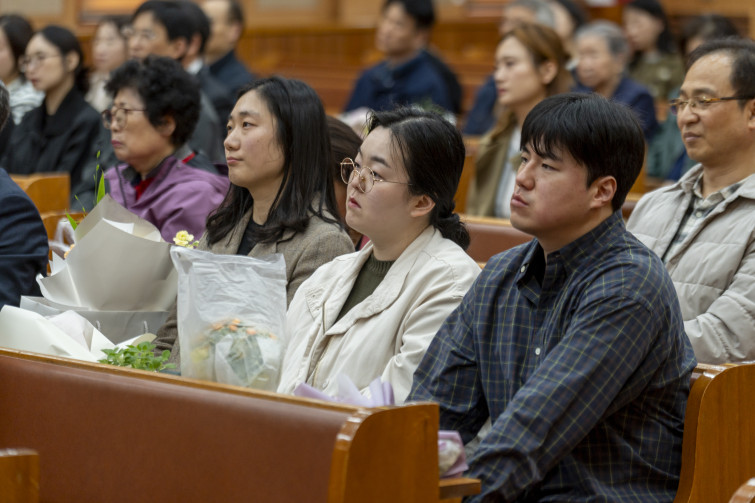 YTo1ODp7czo4OiJGaWxlTmFtZSI7czo0MDoiMGZlZTVkNGQtZmYzMS00ODAyLWIxMmUtMjExMDYxYjZjNTJlLmpwZyI7czoxMjoiRmlsZURhdGVUaW1lIjtpOjE3NzUzNjgxNTg7czo4OiJGaWxlU2l6ZSI7aToyNDM5ODI3O3M6ODoiRmlsZVR5cGUiO2k6MjtzOjg6Ik1pbWVUeXBlIjtzOjEwOiJpbWFnZS9qcGVnIjtzOjEzOiJTZWN0aW9uc0ZvdW5kIjtzOjMwOiJBTllfVEFHLCBJRkQwLCBUSFVNQk5BSUwsIEVYSUYiO3M6ODoiQ09NUFVURUQiO2E6OTp7czo0OiJodG1sIjtzOjI2OiJ3aWR0aD0iMjQ1MyIgaGVpZ2h0PSIxNjM1IiI7czo2OiJIZWlnaHQiO2k6MTYzNTtzOjU6IldpZHRoIjtpOjI0NTM7czo3OiJJc0NvbG9yIjtpOjE7czoxNzoiQnl0ZU9yZGVyTW90b3JvbGEiO2k6MDtzOjE1OiJBcGVydHVyZUZOdW1iZXIiO3M6NToiZi80LjAiO3M6OToiQ29weXJpZ2h0IjtzOjQ6IllBQkMiO3M6MTg6IlRodW1ibmFpbC5GaWxlVHlwZSI7aToyO3M6MTg6IlRodW1ibmFpbC5NaW1lVHlwZSI7czoxMDoiaW1hZ2UvanBlZyI7fXM6NDoiTWFrZSI7czo0OiJTT05ZIjtzOjU6Ik1vZGVsIjtzOjg6IklMQ0UtN000IjtzOjExOiJYUmVzb2x1dGlvbiI7czo1OiIyNDAvMSI7czoxMToiWVJlc29sdXRpb24iO3M6NToiMjQwLzEiO3M6MTQ6IlJlc29sdXRpb25Vbml0IjtpOjI7czo4OiJTb2Z0d2FyZSI7czo1MDoiQWRvYmUgUGhvdG9zaG9wIExpZ2h0cm9vbSBDbGFzc2ljIDE1LjIgKE1hY2ludG9zaCkiO3M6ODoiRGF0ZVRpbWUiO3M6MTk6IjIwMjY6MDQ6MDUgMTQ6MzA6NTciO3M6NjoiQXJ0aXN0IjtzOjc6IllBQkNfU0ciO3M6OToiQ29weXJpZ2h0IjtzOjQ6IllBQkMiO3M6MTY6IkV4aWZfSUZEX1BvaW50ZXIiO2k6MjUyO3M6OToiVEhVTUJOQUlMIjthOjY6e3M6MTE6IkNvbXByZXNzaW9uIjtpOjY7czoxMToiWFJlc29sdXRpb24iO3M6NDoiNzIvMSI7czoxMToiWVJlc29sdXRpb24iO3M6NDoiNzIvMSI7czoxNDoiUmVzb2x1dGlvblVuaXQiO2k6MjtzOjIxOiJKUEVHSW50ZXJjaGFuZ2VGb3JtYXQiO2k6MTAzODtzOjI3OiJKUEVHSW50ZXJjaGFuZ2VGb3JtYXRMZW5ndGgiO2k6MTY1NzM7fXM6MTI6IkV4cG9zdXJlVGltZSI7czo0OiIxLzYwIjtzOjc6IkZOdW1iZXIiO3M6MzoiNC8xIjtzOjE1OiJFeHBvc3VyZVByb2dyYW0iO2k6MTtzOjE1OiJJU09TcGVlZFJhdGluZ3MiO2k6MzIwO3M6MTk6IlVuZGVmaW5lZFRhZzoweDg4MzAiO2k6MjtzOjE5OiJVbmRlZmluZWRUYWc6MHg4ODMyIjtpOjMyMDtzOjExOiJFeGlmVmVyc2lvbiI7czo0OiIwMjMyIjtzOjE2OiJEYXRlVGltZU9yaWdpbmFsIjtzOjE5OiIyMDI2OjA0OjA0IDE0OjMwOjU1IjtzOjE3OiJEYXRlVGltZURpZ2l0aXplZCI7czoxOToiMjAyNjowNDowNCAxNDozMDo1NSI7czoxOToiVW5kZWZpbmVkVGFnOjB4OTAxMCI7czo2OiIrMDk6MDAiO3M6MTk6IlVuZGVmaW5lZFRhZzoweDkwMTEiO3M6NjoiKzA5OjAwIjtzOjE5OiJVbmRlZmluZWRUYWc6MHg5MDEyIjtzOjY6IiswOTowMCI7czoxNzoiU2h1dHRlclNwZWVkVmFsdWUiO3M6MTU6IjU5MDY4OTEvMTAwMDAwMCI7czoxMzoiQXBlcnR1cmVWYWx1ZSI7czozOiI0LzEiO3M6MTU6IkJyaWdodG5lc3NWYWx1ZSI7czo5OiIzNDU0LzI1NjAiO3M6MTc6IkV4cG9zdXJlQmlhc1ZhbHVlIjtzOjQ6IjAvMTAiO3M6MTY6Ik1heEFwZXJ0dXJlVmFsdWUiO3M6ODoiMTAyNC8yNTYiO3M6MTI6Ik1ldGVyaW5nTW9kZSI7aTo1O3M6MTE6IkxpZ2h0U291cmNlIjtpOjA7czo1OiJGbGFzaCI7aToxNjtzOjExOiJGb2NhbExlbmd0aCI7czo3OiIxNjQwLzEwIjtzOjE4OiJTdWJTZWNUaW1lT3JpZ2luYWwiO3M6MzoiMzgzIjtzOjE5OiJTdWJTZWNUaW1lRGlnaXRpemVkIjtzOjM6IjM4MyI7czoxMDoiQ29sb3JTcGFjZSI7aTo2NTUzNTtzOjIxOiJGb2NhbFBsYW5lWFJlc29sdXRpb24iO3M6MTQ6IjY0NDQ5MzM5LzMyNzY4IjtzOjIxOiJGb2NhbFBsYW5lWVJlc29sdXRpb24iO3M6MTQ6IjY0NDQ5MzM5LzMyNzY4IjtzOjI0OiJGb2NhbFBsYW5lUmVzb2x1dGlvblVuaXQiO2k6MztzOjEwOiJGaWxlU291cmNlIjtzOjE6IgMiO3M6OToiU2NlbmVUeXBlIjtzOjE6IgEiO3M6MTQ6IkN1c3RvbVJlbmRlcmVkIjtpOjA7czoxMjoiRXhwb3N1cmVNb2RlIjtpOjE7czoxMjoiV2hpdGVCYWxhbmNlIjtpOjA7czoxNjoiRGlnaXRhbFpvb21SYXRpbyI7czo1OiIxNi8xNiI7czoyMToiRm9jYWxMZW5ndGhJbjM1bW1GaWxtIjtpOjE2NDtzOjE2OiJTY2VuZUNhcHR1cmVUeXBlIjtpOjA7czo4OiJDb250cmFzdCI7aTowO3M6MTA6IlNhdHVyYXRpb24iO2k6MDtzOjk6IlNoYXJwbmVzcyI7aTowO3M6MTk6IlVuZGVmaW5lZFRhZzoweEE0MzIiO2E6NDp7aTowO3M6NjoiNzAwLzEwIjtpOjE7czo3OiIyMDAwLzEwIjtpOjI7czo1OiI0MC8xMCI7aTozO3M6NToiNDAvMTAiO31zOjE5OiJVbmRlZmluZWRUYWc6MHhBNDM0IjtzOjIwOiJGRSA3MC0yMDBtbSBGNCBHIE9TUyI7fQ==