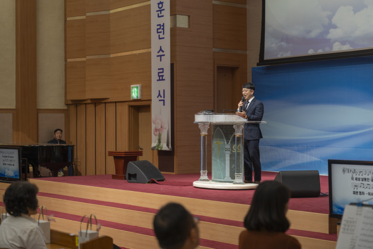 YTo1ODp7czo4OiJGaWxlTmFtZSI7czo0MDoiMTI1ZTgyMTUtMDllNS00OTVhLWE5M2MtODdjOGQ0M2IwYWE1LmpwZyI7czoxMjoiRmlsZURhdGVUaW1lIjtpOjE3Njg4ODY1MDM7czo4OiJGaWxlU2l6ZSI7aTo5Njg1Mjc7czo4OiJGaWxlVHlwZSI7aToyO3M6ODoiTWltZVR5cGUiO3M6MTA6ImltYWdlL2pwZWciO3M6MTM6IlNlY3Rpb25zRm91bmQiO3M6MzA6IkFOWV9UQUcsIElGRDAsIFRIVU1CTkFJTCwgRVhJRiI7czo4OiJDT01QVVRFRCI7YTo5OntzOjQ6Imh0bWwiO3M6MjY6IndpZHRoPSIxNzQ4IiBoZWlnaHQ9IjExNjUiIjtzOjY6IkhlaWdodCI7aToxMTY1O3M6NToiV2lkdGgiO2k6MTc0ODtzOjc6IklzQ29sb3IiO2k6MTtzOjE3OiJCeXRlT3JkZXJNb3Rvcm9sYSI7aTowO3M6MTU6IkFwZXJ0dXJlRk51bWJlciI7czo1OiJmLzIuOCI7czo5OiJDb3B5cmlnaHQiO3M6NDoiWUFCQyI7czoxODoiVGh1bWJuYWlsLkZpbGVUeXBlIjtpOjI7czoxODoiVGh1bWJuYWlsLk1pbWVUeXBlIjtzOjEwOiJpbWFnZS9qcGVnIjt9czo0OiJNYWtlIjtzOjQ6IlNPTlkiO3M6NToiTW9kZWwiO3M6ODoiSUxDRS03TTQiO3M6MTE6IlhSZXNvbHV0aW9uIjtzOjU6IjI0MC8xIjtzOjExOiJZUmVzb2x1dGlvbiI7czo1OiIyNDAvMSI7czoxNDoiUmVzb2x1dGlvblVuaXQiO2k6MjtzOjg6IlNvZnR3YXJlIjtzOjUyOiJBZG9iZSBQaG90b3Nob3AgTGlnaHRyb29tIENsYXNzaWMgMTQuMS4xIChNYWNpbnRvc2gpIjtzOjg6IkRhdGVUaW1lIjtzOjE5OiIyMDI2OjAxOjE5IDIxOjI4OjA1IjtzOjY6IkFydGlzdCI7czo3OiJZQUJDX1NHIjtzOjk6IkNvcHlyaWdodCI7czo0OiJZQUJDIjtzOjE2OiJFeGlmX0lGRF9Qb2ludGVyIjtpOjI1NDtzOjk6IlRIVU1CTkFJTCI7YTo2OntzOjExOiJDb21wcmVzc2lvbiI7aTo2O3M6MTE6IlhSZXNvbHV0aW9uIjtzOjQ6IjcyLzEiO3M6MTE6IllSZXNvbHV0aW9uIjtzOjQ6IjcyLzEiO3M6MTQ6IlJlc29sdXRpb25Vbml0IjtpOjI7czoyMToiSlBFR0ludGVyY2hhbmdlRm9ybWF0IjtpOjEwNDA7czoyNzoiSlBFR0ludGVyY2hhbmdlRm9ybWF0TGVuZ3RoIjtpOjEyMTg2O31zOjEyOiJFeHBvc3VyZVRpbWUiO3M6NToiMS8xMDAiO3M6NzoiRk51bWJlciI7czo1OiIyOC8xMCI7czoxNToiRXhwb3N1cmVQcm9ncmFtIjtpOjE7czoxNToiSVNPU3BlZWRSYXRpbmdzIjtpOjIwMDtzOjE5OiJVbmRlZmluZWRUYWc6MHg4ODMwIjtpOjI7czoxOToiVW5kZWZpbmVkVGFnOjB4ODgzMiI7aToyMDA7czoxMToiRXhpZlZlcnNpb24iO3M6NDoiMDIzMiI7czoxNjoiRGF0ZVRpbWVPcmlnaW5hbCI7czoxOToiMjAyNjowMToxOCAxMzoyOTo0NCI7czoxNzoiRGF0ZVRpbWVEaWdpdGl6ZWQiO3M6MTk6IjIwMjY6MDE6MTggMTM6Mjk6NDQiO3M6MTk6IlVuZGVmaW5lZFRhZzoweDkwMTAiO3M6NjoiKzA5OjAwIjtzOjE5OiJVbmRlZmluZWRUYWc6MHg5MDExIjtzOjY6IiswOTowMCI7czoxOToiVW5kZWZpbmVkVGFnOjB4OTAxMiI7czo2OiIrMDk6MDAiO3M6MTc6IlNodXR0ZXJTcGVlZFZhbHVlIjtzOjE1OiI2NjQzODU2LzEwMDAwMDAiO3M6MTM6IkFwZXJ0dXJlVmFsdWUiO3M6MTU6IjI5NzA4NTQvMTAwMDAwMCI7czoxNToiQnJpZ2h0bmVzc1ZhbHVlIjtzOjk6Ijg1OTQvMjU2MCI7czoxNzoiRXhwb3N1cmVCaWFzVmFsdWUiO3M6NDoiMC8xMCI7czoxNjoiTWF4QXBlcnR1cmVWYWx1ZSI7czo3OiI3NjAvMjU2IjtzOjEyOiJNZXRlcmluZ01vZGUiO2k6NTtzOjExOiJMaWdodFNvdXJjZSI7aToyNTU7czo1OiJGbGFzaCI7aToxNjtzOjExOiJGb2NhbExlbmd0aCI7czo2OiI3MDAvMTAiO3M6MTg6IlN1YlNlY1RpbWVPcmlnaW5hbCI7czozOiIyOTciO3M6MTk6IlN1YlNlY1RpbWVEaWdpdGl6ZWQiO3M6MzoiMjk3IjtzOjEwOiJDb2xvclNwYWNlIjtpOjY1NTM1O3M6MjE6IkZvY2FsUGxhbmVYUmVzb2x1dGlvbiI7czoxNDoiNjQ0NDkzMzkvMzI3NjgiO3M6MjE6IkZvY2FsUGxhbmVZUmVzb2x1dGlvbiI7czoxNDoiNjQ0NDkzMzkvMzI3NjgiO3M6MjQ6IkZvY2FsUGxhbmVSZXNvbHV0aW9uVW5pdCI7aTozO3M6MTA6IkZpbGVTb3VyY2UiO3M6MToiAyI7czo5OiJTY2VuZVR5cGUiO3M6MToiASI7czoxNDoiQ3VzdG9tUmVuZGVyZWQiO2k6MDtzOjEyOiJFeHBvc3VyZU1vZGUiO2k6MTtzOjEyOiJXaGl0ZUJhbGFuY2UiO2k6MTtzOjE2OiJEaWdpdGFsWm9vbVJhdGlvIjtzOjU6IjE2LzE2IjtzOjIxOiJGb2NhbExlbmd0aEluMzVtbUZpbG0iO2k6NzA7czoxNjoiU2NlbmVDYXB0dXJlVHlwZSI7aTowO3M6ODoiQ29udHJhc3QiO2k6MTtzOjEwOiJTYXR1cmF0aW9uIjtpOjE7czo5OiJTaGFycG5lc3MiO2k6MDtzOjE5OiJVbmRlZmluZWRUYWc6MHhBNDMyIjthOjQ6e2k6MDtzOjY6IjI0MC8xMCI7aToxO3M6NjoiNzAwLzEwIjtpOjI7czo1OiIyOC8xMCI7aTozO3M6NToiMjgvMTAiO31zOjE5OiJVbmRlZmluZWRUYWc6MHhBNDM0IjtzOjIxOiJGRSAyNC03MG1tIEYyLjggR00gSUkiO30=