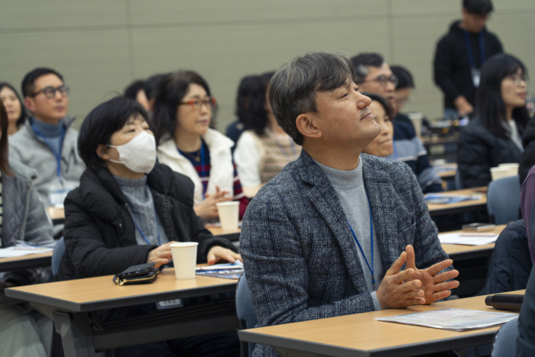 YTo1ODp7czo4OiJGaWxlTmFtZSI7czo0MDoiMTcyMGJlNzYtMDgxNS00MWExLTk3YzgtZjBmZTM4YTc2MDIyLmpwZyI7czoxMjoiRmlsZURhdGVUaW1lIjtpOjE3Mzk2NzI3Nzg7czo4OiJGaWxlU2l6ZSI7aToxMTQ1NjIyO3M6ODoiRmlsZVR5cGUiO2k6MjtzOjg6Ik1pbWVUeXBlIjtzOjEwOiJpbWFnZS9qcGVnIjtzOjEzOiJTZWN0aW9uc0ZvdW5kIjtzOjMwOiJBTllfVEFHLCBJRkQwLCBUSFVNQk5BSUwsIEVYSUYiO3M6ODoiQ09NUFVURUQiO2E6OTp7czo0OiJodG1sIjtzOjI2OiJ3aWR0aD0iMTc1MiIgaGVpZ2h0PSIxMTY4IiI7czo2OiJIZWlnaHQiO2k6MTE2ODtzOjU6IldpZHRoIjtpOjE3NTI7czo3OiJJc0NvbG9yIjtpOjE7czoxNzoiQnl0ZU9yZGVyTW90b3JvbGEiO2k6MDtzOjE1OiJBcGVydHVyZUZOdW1iZXIiO3M6NToiZi80LjUiO3M6OToiQ29weXJpZ2h0IjtzOjQ6IllBQkMiO3M6MTg6IlRodW1ibmFpbC5GaWxlVHlwZSI7aToyO3M6MTg6IlRodW1ibmFpbC5NaW1lVHlwZSI7czoxMDoiaW1hZ2UvanBlZyI7fXM6NDoiTWFrZSI7czo0OiJTT05ZIjtzOjU6Ik1vZGVsIjtzOjg6IklMQ0UtN000IjtzOjExOiJYUmVzb2x1dGlvbiI7czo1OiIyNDAvMSI7czoxMToiWVJlc29sdXRpb24iO3M6NToiMjQwLzEiO3M6MTQ6IlJlc29sdXRpb25Vbml0IjtpOjI7czo4OiJTb2Z0d2FyZSI7czo1MjoiQWRvYmUgUGhvdG9zaG9wIExpZ2h0cm9vbSBDbGFzc2ljIDE0LjEuMSAoTWFjaW50b3NoKSI7czo4OiJEYXRlVGltZSI7czoxOToiMjAyNTowMjoxNiAxMToyMzo1NSI7czo2OiJBcnRpc3QiO3M6NzoiWUFCQ19TRyI7czo5OiJDb3B5cmlnaHQiO3M6NDoiWUFCQyI7czoxNjoiRXhpZl9JRkRfUG9pbnRlciI7aToyNTQ7czo5OiJUSFVNQk5BSUwiO2E6Njp7czoxMToiQ29tcHJlc3Npb24iO2k6NjtzOjExOiJYUmVzb2x1dGlvbiI7czo0OiI3Mi8xIjtzOjExOiJZUmVzb2x1dGlvbiI7czo0OiI3Mi8xIjtzOjE0OiJSZXNvbHV0aW9uVW5pdCI7aToyO3M6MjE6IkpQRUdJbnRlcmNoYW5nZUZvcm1hdCI7aToxMDQwO3M6Mjc6IkpQRUdJbnRlcmNoYW5nZUZvcm1hdExlbmd0aCI7aToxNTYxMTt9czoxMjoiRXhwb3N1cmVUaW1lIjtzOjQ6IjEvNjAiO3M6NzoiRk51bWJlciI7czo1OiI0NS8xMCI7czoxNToiRXhwb3N1cmVQcm9ncmFtIjtpOjE7czoxNToiSVNPU3BlZWRSYXRpbmdzIjtpOjMyMDtzOjE5OiJVbmRlZmluZWRUYWc6MHg4ODMwIjtpOjI7czoxOToiVW5kZWZpbmVkVGFnOjB4ODgzMiI7aTozMjA7czoxMToiRXhpZlZlcnNpb24iO3M6NDoiMDIzMiI7czoxNjoiRGF0ZVRpbWVPcmlnaW5hbCI7czoxOToiMjAyNTowMjoxNCAyMDowODoxNSI7czoxNzoiRGF0ZVRpbWVEaWdpdGl6ZWQiO3M6MTk6IjIwMjU6MDI6MTQgMjA6MDg6MTUiO3M6MTk6IlVuZGVmaW5lZFRhZzoweDkwMTAiO3M6NjoiKzA5OjAwIjtzOjE5OiJVbmRlZmluZWRUYWc6MHg5MDExIjtzOjY6IiswOTowMCI7czoxOToiVW5kZWZpbmVkVGFnOjB4OTAxMiI7czo2OiIrMDk6MDAiO3M6MTc6IlNodXR0ZXJTcGVlZFZhbHVlIjtzOjE1OiI1OTA2ODkxLzEwMDAwMDAiO3M6MTM6IkFwZXJ0dXJlVmFsdWUiO3M6MTM6IjQzMzk4NS8xMDAwMDAiO3M6MTU6IkJyaWdodG5lc3NWYWx1ZSI7czo5OiI2MzU0LzI1NjAiO3M6MTc6IkV4cG9zdXJlQmlhc1ZhbHVlIjtzOjQ6IjAvMTAiO3M6MTY6Ik1heEFwZXJ0dXJlVmFsdWUiO3M6ODoiMTAyNC8yNTYiO3M6MTI6Ik1ldGVyaW5nTW9kZSI7aTo1O3M6MTE6IkxpZ2h0U291cmNlIjtpOjA7czo1OiJGbGFzaCI7aToxNjtzOjExOiJGb2NhbExlbmd0aCI7czo3OiIxMDUwLzEwIjtzOjE4OiJTdWJTZWNUaW1lT3JpZ2luYWwiO3M6MzoiNTMxIjtzOjE5OiJTdWJTZWNUaW1lRGlnaXRpemVkIjtzOjM6IjUzMSI7czoxMDoiQ29sb3JTcGFjZSI7aTo2NTUzNTtzOjIxOiJGb2NhbFBsYW5lWFJlc29sdXRpb24iO3M6MTQ6IjY0NDQ5MzM5LzMyNzY4IjtzOjIxOiJGb2NhbFBsYW5lWVJlc29sdXRpb24iO3M6MTQ6IjY0NDQ5MzM5LzMyNzY4IjtzOjI0OiJGb2NhbFBsYW5lUmVzb2x1dGlvblVuaXQiO2k6MztzOjEwOiJGaWxlU291cmNlIjtzOjE6IgMiO3M6OToiU2NlbmVUeXBlIjtzOjE6IgEiO3M6MTQ6IkN1c3RvbVJlbmRlcmVkIjtpOjA7czoxMjoiRXhwb3N1cmVNb2RlIjtpOjE7czoxMjoiV2hpdGVCYWxhbmNlIjtpOjE7czoxNjoiRGlnaXRhbFpvb21SYXRpbyI7czo1OiIxNi8xNiI7czoyMToiRm9jYWxMZW5ndGhJbjM1bW1GaWxtIjtpOjEwNTtzOjE2OiJTY2VuZUNhcHR1cmVUeXBlIjtpOjA7czo4OiJDb250cmFzdCI7aTowO3M6MTA6IlNhdHVyYXRpb24iO2k6MDtzOjk6IlNoYXJwbmVzcyI7aTowO3M6MTk6IlVuZGVmaW5lZFRhZzoweEE0MzIiO2E6NDp7aTowO3M6NjoiMjQwLzEwIjtpOjE7czo3OiIxMDUwLzEwIjtpOjI7czo1OiI0MC8xMCI7aTozO3M6NToiNDAvMTAiO31zOjE5OiJVbmRlZmluZWRUYWc6MHhBNDM0IjtzOjIwOiJGRSAyNC0xMDVtbSBGNCBHIE9TUyI7fQ==