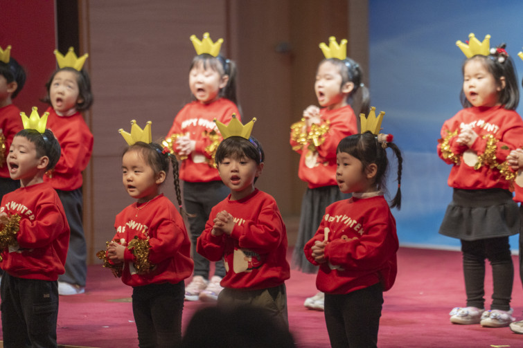 YTo1ODp7czo4OiJGaWxlTmFtZSI7czo0MDoiMTkzNWFjMzgtZTg3Ny00NGRkLWE2OWQtNTY1NWZiZTk3NTI2LmpwZyI7czoxMjoiRmlsZURhdGVUaW1lIjtpOjE3NjY0NjQxODU7czo4OiJGaWxlU2l6ZSI7aToxNDk4MTY2O3M6ODoiRmlsZVR5cGUiO2k6MjtzOjg6Ik1pbWVUeXBlIjtzOjEwOiJpbWFnZS9qcGVnIjtzOjEzOiJTZWN0aW9uc0ZvdW5kIjtzOjMwOiJBTllfVEFHLCBJRkQwLCBUSFVNQk5BSUwsIEVYSUYiO3M6ODoiQ09NUFVURUQiO2E6OTp7czo0OiJodG1sIjtzOjI2OiJ3aWR0aD0iMTc1MiIgaGVpZ2h0PSIxMTY4IiI7czo2OiJIZWlnaHQiO2k6MTE2ODtzOjU6IldpZHRoIjtpOjE3NTI7czo3OiJJc0NvbG9yIjtpOjE7czoxNzoiQnl0ZU9yZGVyTW90b3JvbGEiO2k6MDtzOjE1OiJBcGVydHVyZUZOdW1iZXIiO3M6NToiZi80LjAiO3M6OToiQ29weXJpZ2h0IjtzOjQ6IllBQkMiO3M6MTg6IlRodW1ibmFpbC5GaWxlVHlwZSI7aToyO3M6MTg6IlRodW1ibmFpbC5NaW1lVHlwZSI7czoxMDoiaW1hZ2UvanBlZyI7fXM6NDoiTWFrZSI7czo0OiJTT05ZIjtzOjU6Ik1vZGVsIjtzOjg6IklMQ0UtN000IjtzOjExOiJYUmVzb2x1dGlvbiI7czo1OiIyNDAvMSI7czoxMToiWVJlc29sdXRpb24iO3M6NToiMjQwLzEiO3M6MTQ6IlJlc29sdXRpb25Vbml0IjtpOjI7czo4OiJTb2Z0d2FyZSI7czo1MDoiQWRvYmUgUGhvdG9zaG9wIExpZ2h0cm9vbSBDbGFzc2ljIDE1LjEgKE1hY2ludG9zaCkiO3M6ODoiRGF0ZVRpbWUiO3M6MTk6IjIwMjU6MTI6MjMgMTI6MDE6MjIiO3M6NjoiQXJ0aXN0IjtzOjc6IllBQkNfU0ciO3M6OToiQ29weXJpZ2h0IjtzOjQ6IllBQkMiO3M6MTY6IkV4aWZfSUZEX1BvaW50ZXIiO2k6MjUyO3M6OToiVEhVTUJOQUlMIjthOjY6e3M6MTE6IkNvbXByZXNzaW9uIjtpOjY7czoxMToiWFJlc29sdXRpb24iO3M6NDoiNzIvMSI7czoxMToiWVJlc29sdXRpb24iO3M6NDoiNzIvMSI7czoxNDoiUmVzb2x1dGlvblVuaXQiO2k6MjtzOjIxOiJKUEVHSW50ZXJjaGFuZ2VGb3JtYXQiO2k6MTAzODtzOjI3OiJKUEVHSW50ZXJjaGFuZ2VGb3JtYXRMZW5ndGgiO2k6MTc2MzU7fXM6MTI6IkV4cG9zdXJlVGltZSI7czo1OiIxLzEwMCI7czo3OiJGTnVtYmVyIjtzOjM6IjQvMSI7czoxNToiRXhwb3N1cmVQcm9ncmFtIjtpOjE7czoxNToiSVNPU3BlZWRSYXRpbmdzIjtpOjI1MDA7czoxOToiVW5kZWZpbmVkVGFnOjB4ODgzMCI7aToyO3M6MTk6IlVuZGVmaW5lZFRhZzoweDg4MzIiO2k6MjUwMDtzOjExOiJFeGlmVmVyc2lvbiI7czo0OiIwMjMyIjtzOjE2OiJEYXRlVGltZU9yaWdpbmFsIjtzOjE5OiIyMDI1OjEyOjIxIDEzOjM1OjU5IjtzOjE3OiJEYXRlVGltZURpZ2l0aXplZCI7czoxOToiMjAyNToxMjoyMSAxMzozNTo1OSI7czoxOToiVW5kZWZpbmVkVGFnOjB4OTAxMCI7czo2OiIrMDk6MDAiO3M6MTk6IlVuZGVmaW5lZFRhZzoweDkwMTEiO3M6NjoiKzA5OjAwIjtzOjE5OiJVbmRlZmluZWRUYWc6MHg5MDEyIjtzOjY6IiswOTowMCI7czoxNzoiU2h1dHRlclNwZWVkVmFsdWUiO3M6MTU6IjY2NDM4NTYvMTAwMDAwMCI7czoxMzoiQXBlcnR1cmVWYWx1ZSI7czozOiI0LzEiO3M6MTU6IkJyaWdodG5lc3NWYWx1ZSI7czo5OiIxMTA0LzI1NjAiO3M6MTc6IkV4cG9zdXJlQmlhc1ZhbHVlIjtzOjQ6IjAvMTAiO3M6MTY6Ik1heEFwZXJ0dXJlVmFsdWUiO3M6ODoiMTAyNC8yNTYiO3M6MTI6Ik1ldGVyaW5nTW9kZSI7aTo1O3M6MTE6IkxpZ2h0U291cmNlIjtpOjA7czo1OiJGbGFzaCI7aToxNjtzOjExOiJGb2NhbExlbmd0aCI7czo3OiIyMDAwLzEwIjtzOjE4OiJTdWJTZWNUaW1lT3JpZ2luYWwiO3M6MzoiNzYxIjtzOjE5OiJTdWJTZWNUaW1lRGlnaXRpemVkIjtzOjM6Ijc2MSI7czoxMDoiQ29sb3JTcGFjZSI7aTo2NTUzNTtzOjIxOiJGb2NhbFBsYW5lWFJlc29sdXRpb24iO3M6MTQ6IjY0NDQ5MzM5LzMyNzY4IjtzOjIxOiJGb2NhbFBsYW5lWVJlc29sdXRpb24iO3M6MTQ6IjY0NDQ5MzM5LzMyNzY4IjtzOjI0OiJGb2NhbFBsYW5lUmVzb2x1dGlvblVuaXQiO2k6MztzOjEwOiJGaWxlU291cmNlIjtzOjE6IgMiO3M6OToiU2NlbmVUeXBlIjtzOjE6IgEiO3M6MTQ6IkN1c3RvbVJlbmRlcmVkIjtpOjA7czoxMjoiRXhwb3N1cmVNb2RlIjtpOjE7czoxMjoiV2hpdGVCYWxhbmNlIjtpOjA7czoxNjoiRGlnaXRhbFpvb21SYXRpbyI7czo1OiIxNi8xNiI7czoyMToiRm9jYWxMZW5ndGhJbjM1bW1GaWxtIjtpOjIwMDtzOjE2OiJTY2VuZUNhcHR1cmVUeXBlIjtpOjA7czo4OiJDb250cmFzdCI7aTowO3M6MTA6IlNhdHVyYXRpb24iO2k6MDtzOjk6IlNoYXJwbmVzcyI7aTowO3M6MTk6IlVuZGVmaW5lZFRhZzoweEE0MzIiO2E6NDp7aTowO3M6NjoiNzAwLzEwIjtpOjE7czo3OiIyMDAwLzEwIjtpOjI7czo1OiI0MC8xMCI7aTozO3M6NToiNDAvMTAiO31zOjE5OiJVbmRlZmluZWRUYWc6MHhBNDM0IjtzOjIwOiJGRSA3MC0yMDBtbSBGNCBHIE9TUyI7fQ==