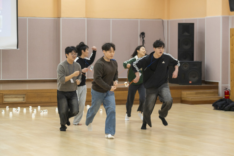 YTo1ODp7czo4OiJGaWxlTmFtZSI7czo0MDoiMTk1OTk0OTYtZWFiYS00YWViLWFiYmItMjMyZmZmMGY4NzZhLmpwZyI7czoxMjoiRmlsZURhdGVUaW1lIjtpOjE3Njg0NTg3ODE7czo4OiJGaWxlU2l6ZSI7aToxMTExNjY2O3M6ODoiRmlsZVR5cGUiO2k6MjtzOjg6Ik1pbWVUeXBlIjtzOjEwOiJpbWFnZS9qcGVnIjtzOjEzOiJTZWN0aW9uc0ZvdW5kIjtzOjMwOiJBTllfVEFHLCBJRkQwLCBUSFVNQk5BSUwsIEVYSUYiO3M6ODoiQ09NUFVURUQiO2E6OTp7czo0OiJodG1sIjtzOjI2OiJ3aWR0aD0iMTc1MiIgaGVpZ2h0PSIxMTY4IiI7czo2OiJIZWlnaHQiO2k6MTE2ODtzOjU6IldpZHRoIjtpOjE3NTI7czo3OiJJc0NvbG9yIjtpOjE7czoxNzoiQnl0ZU9yZGVyTW90b3JvbGEiO2k6MDtzOjE1OiJBcGVydHVyZUZOdW1iZXIiO3M6NToiZi80LjAiO3M6OToiQ29weXJpZ2h0IjtzOjQ6IllBQkMiO3M6MTg6IlRodW1ibmFpbC5GaWxlVHlwZSI7aToyO3M6MTg6IlRodW1ibmFpbC5NaW1lVHlwZSI7czoxMDoiaW1hZ2UvanBlZyI7fXM6NDoiTWFrZSI7czo0OiJTT05ZIjtzOjU6Ik1vZGVsIjtzOjg6IklMQ0UtN000IjtzOjExOiJYUmVzb2x1dGlvbiI7czo1OiIyNDAvMSI7czoxMToiWVJlc29sdXRpb24iO3M6NToiMjQwLzEiO3M6MTQ6IlJlc29sdXRpb25Vbml0IjtpOjI7czo4OiJTb2Z0d2FyZSI7czo1MDoiQWRvYmUgUGhvdG9zaG9wIExpZ2h0cm9vbSBDbGFzc2ljIDE1LjEgKE1hY2ludG9zaCkiO3M6ODoiRGF0ZVRpbWUiO3M6MTk6IjIwMjY6MDE6MTUgMTU6MTk6NTIiO3M6NjoiQXJ0aXN0IjtzOjc6IllBQkNfU0ciO3M6OToiQ29weXJpZ2h0IjtzOjQ6IllBQkMiO3M6MTY6IkV4aWZfSUZEX1BvaW50ZXIiO2k6MjUyO3M6OToiVEhVTUJOQUlMIjthOjY6e3M6MTE6IkNvbXByZXNzaW9uIjtpOjY7czoxMToiWFJlc29sdXRpb24iO3M6NDoiNzIvMSI7czoxMToiWVJlc29sdXRpb24iO3M6NDoiNzIvMSI7czoxNDoiUmVzb2x1dGlvblVuaXQiO2k6MjtzOjIxOiJKUEVHSW50ZXJjaGFuZ2VGb3JtYXQiO2k6MTAzODtzOjI3OiJKUEVHSW50ZXJjaGFuZ2VGb3JtYXRMZW5ndGgiO2k6MTIwNjU7fXM6MTI6IkV4cG9zdXJlVGltZSI7czo1OiIxLzIwMCI7czo3OiJGTnVtYmVyIjtzOjM6IjQvMSI7czoxNToiRXhwb3N1cmVQcm9ncmFtIjtpOjE7czoxNToiSVNPU3BlZWRSYXRpbmdzIjtpOjEyNTA7czoxOToiVW5kZWZpbmVkVGFnOjB4ODgzMCI7aToyO3M6MTk6IlVuZGVmaW5lZFRhZzoweDg4MzIiO2k6MTI1MDtzOjExOiJFeGlmVmVyc2lvbiI7czo0OiIwMjMyIjtzOjE2OiJEYXRlVGltZU9yaWdpbmFsIjtzOjE5OiIyMDI2OjAxOjEwIDEwOjUzOjE2IjtzOjE3OiJEYXRlVGltZURpZ2l0aXplZCI7czoxOToiMjAyNjowMToxMCAxMDo1MzoxNiI7czoxOToiVW5kZWZpbmVkVGFnOjB4OTAxMCI7czo2OiIrMDk6MDAiO3M6MTk6IlVuZGVmaW5lZFRhZzoweDkwMTEiO3M6NjoiKzA5OjAwIjtzOjE5OiJVbmRlZmluZWRUYWc6MHg5MDEyIjtzOjY6IiswOTowMCI7czoxNzoiU2h1dHRlclNwZWVkVmFsdWUiO3M6MTU6Ijc2NDM4NTYvMTAwMDAwMCI7czoxMzoiQXBlcnR1cmVWYWx1ZSI7czozOiI0LzEiO3M6MTU6IkJyaWdodG5lc3NWYWx1ZSI7czo5OiI3NzA0LzI1NjAiO3M6MTc6IkV4cG9zdXJlQmlhc1ZhbHVlIjtzOjQ6IjAvMTAiO3M6MTY6Ik1heEFwZXJ0dXJlVmFsdWUiO3M6ODoiMTAyNC8yNTYiO3M6MTI6Ik1ldGVyaW5nTW9kZSI7aTo1O3M6MTE6IkxpZ2h0U291cmNlIjtpOjA7czo1OiJGbGFzaCI7aToxNjtzOjExOiJGb2NhbExlbmd0aCI7czo3OiIxMjMwLzEwIjtzOjE4OiJTdWJTZWNUaW1lT3JpZ2luYWwiO3M6MzoiMzcwIjtzOjE5OiJTdWJTZWNUaW1lRGlnaXRpemVkIjtzOjM6IjM3MCI7czoxMDoiQ29sb3JTcGFjZSI7aTo2NTUzNTtzOjIxOiJGb2NhbFBsYW5lWFJlc29sdXRpb24iO3M6MTQ6IjY0NDQ5MzM5LzMyNzY4IjtzOjIxOiJGb2NhbFBsYW5lWVJlc29sdXRpb24iO3M6MTQ6IjY0NDQ5MzM5LzMyNzY4IjtzOjI0OiJGb2NhbFBsYW5lUmVzb2x1dGlvblVuaXQiO2k6MztzOjEwOiJGaWxlU291cmNlIjtzOjE6IgMiO3M6OToiU2NlbmVUeXBlIjtzOjE6IgEiO3M6MTQ6IkN1c3RvbVJlbmRlcmVkIjtpOjA7czoxMjoiRXhwb3N1cmVNb2RlIjtpOjE7czoxMjoiV2hpdGVCYWxhbmNlIjtpOjA7czoxNjoiRGlnaXRhbFpvb21SYXRpbyI7czo1OiIxNi8xNiI7czoyMToiRm9jYWxMZW5ndGhJbjM1bW1GaWxtIjtpOjEyMztzOjE2OiJTY2VuZUNhcHR1cmVUeXBlIjtpOjA7czo4OiJDb250cmFzdCI7aToxO3M6MTA6IlNhdHVyYXRpb24iO2k6MTtzOjk6IlNoYXJwbmVzcyI7aTowO3M6MTk6IlVuZGVmaW5lZFRhZzoweEE0MzIiO2E6NDp7aTowO3M6NjoiNzAwLzEwIjtpOjE7czo3OiIyMDAwLzEwIjtpOjI7czo1OiI0MC8xMCI7aTozO3M6NToiNDAvMTAiO31zOjE5OiJVbmRlZmluZWRUYWc6MHhBNDM0IjtzOjIwOiJGRSA3MC0yMDBtbSBGNCBHIE9TUyI7fQ==