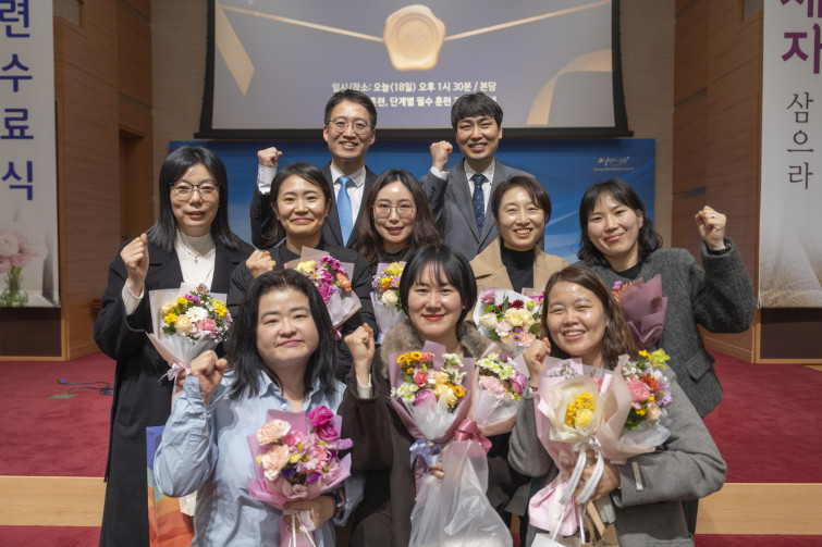 YTo1ODp7czo4OiJGaWxlTmFtZSI7czo0MDoiMWY0MDg3OTMtYzI3OS00ZjJiLWI0OTctNTc2ZTYzMzg3NjhjLmpwZyI7czoxMjoiRmlsZURhdGVUaW1lIjtpOjE3Njg4ODY1ODA7czo4OiJGaWxlU2l6ZSI7aToxMjU5NjczO3M6ODoiRmlsZVR5cGUiO2k6MjtzOjg6Ik1pbWVUeXBlIjtzOjEwOiJpbWFnZS9qcGVnIjtzOjEzOiJTZWN0aW9uc0ZvdW5kIjtzOjMwOiJBTllfVEFHLCBJRkQwLCBUSFVNQk5BSUwsIEVYSUYiO3M6ODoiQ09NUFVURUQiO2E6OTp7czo0OiJodG1sIjtzOjI2OiJ3aWR0aD0iMTcyMSIgaGVpZ2h0PSIxMTQ3IiI7czo2OiJIZWlnaHQiO2k6MTE0NztzOjU6IldpZHRoIjtpOjE3MjE7czo3OiJJc0NvbG9yIjtpOjE7czoxNzoiQnl0ZU9yZGVyTW90b3JvbGEiO2k6MDtzOjE1OiJBcGVydHVyZUZOdW1iZXIiO3M6NToiZi8zLjIiO3M6OToiQ29weXJpZ2h0IjtzOjQ6IllBQkMiO3M6MTg6IlRodW1ibmFpbC5GaWxlVHlwZSI7aToyO3M6MTg6IlRodW1ibmFpbC5NaW1lVHlwZSI7czoxMDoiaW1hZ2UvanBlZyI7fXM6NDoiTWFrZSI7czo0OiJTT05ZIjtzOjU6Ik1vZGVsIjtzOjg6IklMQ0UtN000IjtzOjExOiJYUmVzb2x1dGlvbiI7czo1OiIyNDAvMSI7czoxMToiWVJlc29sdXRpb24iO3M6NToiMjQwLzEiO3M6MTQ6IlJlc29sdXRpb25Vbml0IjtpOjI7czo4OiJTb2Z0d2FyZSI7czo1MjoiQWRvYmUgUGhvdG9zaG9wIExpZ2h0cm9vbSBDbGFzc2ljIDE0LjEuMSAoTWFjaW50b3NoKSI7czo4OiJEYXRlVGltZSI7czoxOToiMjAyNjowMToxOSAyMToyODo0OCI7czo2OiJBcnRpc3QiO3M6NzoiWUFCQ19TRyI7czo5OiJDb3B5cmlnaHQiO3M6NDoiWUFCQyI7czoxNjoiRXhpZl9JRkRfUG9pbnRlciI7aToyNTQ7czo5OiJUSFVNQk5BSUwiO2E6Njp7czoxMToiQ29tcHJlc3Npb24iO2k6NjtzOjExOiJYUmVzb2x1dGlvbiI7czo0OiI3Mi8xIjtzOjExOiJZUmVzb2x1dGlvbiI7czo0OiI3Mi8xIjtzOjE0OiJSZXNvbHV0aW9uVW5pdCI7aToyO3M6MjE6IkpQRUdJbnRlcmNoYW5nZUZvcm1hdCI7aToxMDQwO3M6Mjc6IkpQRUdJbnRlcmNoYW5nZUZvcm1hdExlbmd0aCI7aToxODMyMjt9czoxMjoiRXhwb3N1cmVUaW1lIjtzOjU6IjEvMTAwIjtzOjc6IkZOdW1iZXIiO3M6NToiMzIvMTAiO3M6MTU6IkV4cG9zdXJlUHJvZ3JhbSI7aToxO3M6MTU6IklTT1NwZWVkUmF0aW5ncyI7aTo4MDtzOjE5OiJVbmRlZmluZWRUYWc6MHg4ODMwIjtpOjI7czoxOToiVW5kZWZpbmVkVGFnOjB4ODgzMiI7aTo4MDtzOjExOiJFeGlmVmVyc2lvbiI7czo0OiIwMjMyIjtzOjE2OiJEYXRlVGltZU9yaWdpbmFsIjtzOjE5OiIyMDI2OjAxOjE4IDE0OjQ2OjIzIjtzOjE3OiJEYXRlVGltZURpZ2l0aXplZCI7czoxOToiMjAyNjowMToxOCAxNDo0NjoyMyI7czoxOToiVW5kZWZpbmVkVGFnOjB4OTAxMCI7czo2OiIrMDk6MDAiO3M6MTk6IlVuZGVmaW5lZFRhZzoweDkwMTEiO3M6NjoiKzA5OjAwIjtzOjE5OiJVbmRlZmluZWRUYWc6MHg5MDEyIjtzOjY6IiswOTowMCI7czoxNzoiU2h1dHRlclNwZWVkVmFsdWUiO3M6MTU6IjY2NDM4NTYvMTAwMDAwMCI7czoxMzoiQXBlcnR1cmVWYWx1ZSI7czoxNToiMzM1NjE0NC8xMDAwMDAwIjtzOjE1OiJCcmlnaHRuZXNzVmFsdWUiO3M6OToiOTIwNC8yNTYwIjtzOjE3OiJFeHBvc3VyZUJpYXNWYWx1ZSI7czo0OiIwLzEwIjtzOjE2OiJNYXhBcGVydHVyZVZhbHVlIjtzOjc6Ijc2MC8yNTYiO3M6MTI6Ik1ldGVyaW5nTW9kZSI7aTo1O3M6MTE6IkxpZ2h0U291cmNlIjtpOjI1NTtzOjU6IkZsYXNoIjtpOjEzO3M6MTE6IkZvY2FsTGVuZ3RoIjtzOjY6IjI4MC8xMCI7czoxODoiU3ViU2VjVGltZU9yaWdpbmFsIjtzOjM6IjM0MyI7czoxOToiU3ViU2VjVGltZURpZ2l0aXplZCI7czozOiIzNDMiO3M6MTA6IkNvbG9yU3BhY2UiO2k6NjU1MzU7czoyMToiRm9jYWxQbGFuZVhSZXNvbHV0aW9uIjtzOjE0OiI2NDQ0OTMzOS8zMjc2OCI7czoyMToiRm9jYWxQbGFuZVlSZXNvbHV0aW9uIjtzOjE0OiI2NDQ0OTMzOS8zMjc2OCI7czoyNDoiRm9jYWxQbGFuZVJlc29sdXRpb25Vbml0IjtpOjM7czoxMDoiRmlsZVNvdXJjZSI7czoxOiIDIjtzOjk6IlNjZW5lVHlwZSI7czoxOiIBIjtzOjE0OiJDdXN0b21SZW5kZXJlZCI7aTowO3M6MTI6IkV4cG9zdXJlTW9kZSI7aToxO3M6MTI6IldoaXRlQmFsYW5jZSI7aToxO3M6MTY6IkRpZ2l0YWxab29tUmF0aW8iO3M6NToiMTYvMTYiO3M6MjE6IkZvY2FsTGVuZ3RoSW4zNW1tRmlsbSI7aToyODtzOjE2OiJTY2VuZUNhcHR1cmVUeXBlIjtpOjA7czo4OiJDb250cmFzdCI7aToxO3M6MTA6IlNhdHVyYXRpb24iO2k6MTtzOjk6IlNoYXJwbmVzcyI7aTowO3M6MTk6IlVuZGVmaW5lZFRhZzoweEE0MzIiO2E6NDp7aTowO3M6NjoiMjQwLzEwIjtpOjE7czo2OiI3MDAvMTAiO2k6MjtzOjU6IjI4LzEwIjtpOjM7czo1OiIyOC8xMCI7fXM6MTk6IlVuZGVmaW5lZFRhZzoweEE0MzQiO3M6MjE6IkZFIDI0LTcwbW0gRjIuOCBHTSBJSSI7fQ==