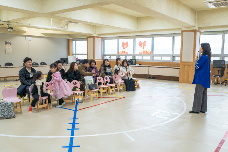 YTo1NDp7czo4OiJGaWxlTmFtZSI7czo0MDoiMWZmYTE3NmItYjFhNC00ZGVhLWI2NjQtZWQ2NGY4NjNlZTM0LmpwZyI7czoxMjoiRmlsZURhdGVUaW1lIjtpOjE3NzM4MDk1MTU7czo4OiJGaWxlU2l6ZSI7aToxNzg2OTg2O3M6ODoiRmlsZVR5cGUiO2k6MjtzOjg6Ik1pbWVUeXBlIjtzOjEwOiJpbWFnZS9qcGVnIjtzOjEzOiJTZWN0aW9uc0ZvdW5kIjtzOjMwOiJBTllfVEFHLCBJRkQwLCBUSFVNQk5BSUwsIEVYSUYiO3M6ODoiQ09NUFVURUQiO2E6ODp7czo0OiJodG1sIjtzOjI2OiJ3aWR0aD0iMjEwMCIgaGVpZ2h0PSIxNDAwIiI7czo2OiJIZWlnaHQiO2k6MTQwMDtzOjU6IldpZHRoIjtpOjIxMDA7czo3OiJJc0NvbG9yIjtpOjE7czoxNzoiQnl0ZU9yZGVyTW90b3JvbGEiO2k6MDtzOjE1OiJBcGVydHVyZUZOdW1iZXIiO3M6NToiZi8yLjgiO3M6MTg6IlRodW1ibmFpbC5GaWxlVHlwZSI7aToyO3M6MTg6IlRodW1ibmFpbC5NaW1lVHlwZSI7czoxMDoiaW1hZ2UvanBlZyI7fXM6NDoiTWFrZSI7czo0OiJTT05ZIjtzOjU6Ik1vZGVsIjtzOjk6IklMQ0UtNjQwMCI7czoxMToiWFJlc29sdXRpb24iO3M6NToiMjQwLzEiO3M6MTE6IllSZXNvbHV0aW9uIjtzOjU6IjI0MC8xIjtzOjE0OiJSZXNvbHV0aW9uVW5pdCI7aToyO3M6ODoiU29mdHdhcmUiO3M6NTA6IkFkb2JlIFBob3Rvc2hvcCBMaWdodHJvb20gQ2xhc3NpYyAxNS4yIChNYWNpbnRvc2gpIjtzOjg6IkRhdGVUaW1lIjtzOjE5OiIyMDI2OjAzOjE3IDExOjIwOjMwIjtzOjE2OiJFeGlmX0lGRF9Qb2ludGVyIjtpOjIxNDtzOjk6IlRIVU1CTkFJTCI7YTo2OntzOjExOiJDb21wcmVzc2lvbiI7aTo2O3M6MTE6IlhSZXNvbHV0aW9uIjtzOjQ6IjcyLzEiO3M6MTE6IllSZXNvbHV0aW9uIjtzOjQ6IjcyLzEiO3M6MTQ6IlJlc29sdXRpb25Vbml0IjtpOjI7czoyMToiSlBFR0ludGVyY2hhbmdlRm9ybWF0IjtpOjk3NjtzOjI3OiJKUEVHSW50ZXJjaGFuZ2VGb3JtYXRMZW5ndGgiO2k6MTQ0MzE7fXM6MTI6IkV4cG9zdXJlVGltZSI7czo0OiIxLzkwIjtzOjc6IkZOdW1iZXIiO3M6NToiMjgvMTAiO3M6MTU6IkV4cG9zdXJlUHJvZ3JhbSI7aToxO3M6MTU6IklTT1NwZWVkUmF0aW5ncyI7aToyMDA7czoxOToiVW5kZWZpbmVkVGFnOjB4ODgzMCI7aToyO3M6MTk6IlVuZGVmaW5lZFRhZzoweDg4MzIiO2k6MjAwO3M6MTE6IkV4aWZWZXJzaW9uIjtzOjQ6IjAyMzEiO3M6MTY6IkRhdGVUaW1lT3JpZ2luYWwiO3M6MTk6IjIwMTk6MTE6MTIgMDI6Mjg6MTgiO3M6MTc6IkRhdGVUaW1lRGlnaXRpemVkIjtzOjE5OiIyMDE5OjExOjEyIDAyOjI4OjE4IjtzOjE5OiJVbmRlZmluZWRUYWc6MHg5MDEwIjtzOjY6IiswOTowMCI7czoxOToiVW5kZWZpbmVkVGFnOjB4OTAxMSI7czo2OiIrMDk6MDAiO3M6MTk6IlVuZGVmaW5lZFRhZzoweDkwMTIiO3M6NjoiKzA5OjAwIjtzOjE3OiJTaHV0dGVyU3BlZWRWYWx1ZSI7czoxNToiNjQ5MTg1My8xMDAwMDAwIjtzOjEzOiJBcGVydHVyZVZhbHVlIjtzOjE1OiIyOTcwODU0LzEwMDAwMDAiO3M6MTU6IkJyaWdodG5lc3NWYWx1ZSI7czoxMDoiMTE3OTQvMjU2MCI7czoxNzoiRXhwb3N1cmVCaWFzVmFsdWUiO3M6NDoiMC8xMCI7czoxNjoiTWF4QXBlcnR1cmVWYWx1ZSI7czo3OiI3NjAvMjU2IjtzOjEyOiJNZXRlcmluZ01vZGUiO2k6NTtzOjExOiJMaWdodFNvdXJjZSI7aTowO3M6NToiRmxhc2giO2k6MTY7czoxMToiRm9jYWxMZW5ndGgiO3M6NjoiMjIwLzEwIjtzOjEwOiJDb2xvclNwYWNlIjtpOjE7czoyMToiRm9jYWxQbGFuZVhSZXNvbHV0aW9uIjtzOjE0OiI4MzY2Mjk3OS8zMjc2OCI7czoyMToiRm9jYWxQbGFuZVlSZXNvbHV0aW9uIjtzOjE0OiI4MzY2Mjk3OS8zMjc2OCI7czoyNDoiRm9jYWxQbGFuZVJlc29sdXRpb25Vbml0IjtpOjM7czoxMDoiRmlsZVNvdXJjZSI7czoxOiIDIjtzOjk6IlNjZW5lVHlwZSI7czoxOiIBIjtzOjE0OiJDdXN0b21SZW5kZXJlZCI7aTowO3M6MTI6IkV4cG9zdXJlTW9kZSI7aToxO3M6MTI6IldoaXRlQmFsYW5jZSI7aTowO3M6MTY6IkRpZ2l0YWxab29tUmF0aW8iO3M6NToiMTYvMTYiO3M6MjE6IkZvY2FsTGVuZ3RoSW4zNW1tRmlsbSI7aTozMztzOjE2OiJTY2VuZUNhcHR1cmVUeXBlIjtpOjA7czo4OiJDb250cmFzdCI7aTowO3M6MTA6IlNhdHVyYXRpb24iO2k6MDtzOjk6IlNoYXJwbmVzcyI7aTowO3M6MTk6IlVuZGVmaW5lZFRhZzoweEE0MzIiO2E6NDp7aTowO3M6NjoiMTYwLzEwIjtpOjE7czo2OiIzNTAvMTAiO2k6MjtzOjU6IjI4LzEwIjtpOjM7czo1OiIyOC8xMCI7fXM6MTk6IlVuZGVmaW5lZFRhZzoweEE0MzQiO3M6MjE6IkZFIDE2LTM1bW0gRjIuOCBHTSBJSSI7fQ==