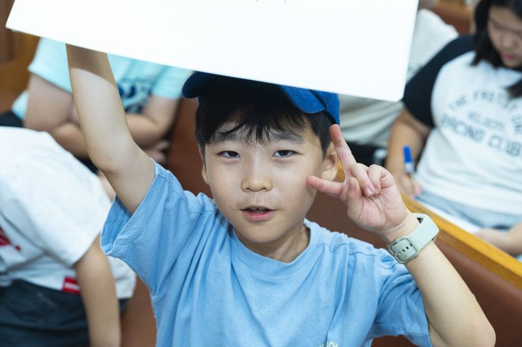 YTo1ODp7czo4OiJGaWxlTmFtZSI7czo0MDoiMjE4MjJjNDAtNzU4My00YzJjLThjNjAtZDQ0Yzk0MmVkOWY2LmpwZyI7czoxMjoiRmlsZURhdGVUaW1lIjtpOjE3NTg1OTgwNjI7czo4OiJGaWxlU2l6ZSI7aToyNTM4NDEwO3M6ODoiRmlsZVR5cGUiO2k6MjtzOjg6Ik1pbWVUeXBlIjtzOjEwOiJpbWFnZS9qcGVnIjtzOjEzOiJTZWN0aW9uc0ZvdW5kIjtzOjMwOiJBTllfVEFHLCBJRkQwLCBUSFVNQk5BSUwsIEVYSUYiO3M6ODoiQ09NUFVURUQiO2E6OTp7czo0OiJodG1sIjtzOjI2OiJ3aWR0aD0iMjcwOSIgaGVpZ2h0PSIxODA2IiI7czo2OiJIZWlnaHQiO2k6MTgwNjtzOjU6IldpZHRoIjtpOjI3MDk7czo3OiJJc0NvbG9yIjtpOjE7czoxNzoiQnl0ZU9yZGVyTW90b3JvbGEiO2k6MDtzOjE1OiJBcGVydHVyZUZOdW1iZXIiO3M6NToiZi80LjAiO3M6OToiQ29weXJpZ2h0IjtzOjQ6IllBQkMiO3M6MTg6IlRodW1ibmFpbC5GaWxlVHlwZSI7aToyO3M6MTg6IlRodW1ibmFpbC5NaW1lVHlwZSI7czoxMDoiaW1hZ2UvanBlZyI7fXM6NDoiTWFrZSI7czo0OiJTT05ZIjtzOjU6Ik1vZGVsIjtzOjg6IklMQ0UtN000IjtzOjExOiJYUmVzb2x1dGlvbiI7czo1OiIyNDAvMSI7czoxMToiWVJlc29sdXRpb24iO3M6NToiMjQwLzEiO3M6MTQ6IlJlc29sdXRpb25Vbml0IjtpOjI7czo4OiJTb2Z0d2FyZSI7czo1MjoiQWRvYmUgUGhvdG9zaG9wIExpZ2h0cm9vbSBDbGFzc2ljIDE0LjEuMSAoTWFjaW50b3NoKSI7czo4OiJEYXRlVGltZSI7czoxOToiMjAyNTowOToyMyAxMjoxODo0MSI7czo2OiJBcnRpc3QiO3M6NzoiWUFCQ19TRyI7czo5OiJDb3B5cmlnaHQiO3M6NDoiWUFCQyI7czoxNjoiRXhpZl9JRkRfUG9pbnRlciI7aToyNTQ7czo5OiJUSFVNQk5BSUwiO2E6Njp7czoxMToiQ29tcHJlc3Npb24iO2k6NjtzOjExOiJYUmVzb2x1dGlvbiI7czo0OiI3Mi8xIjtzOjExOiJZUmVzb2x1dGlvbiI7czo0OiI3Mi8xIjtzOjE0OiJSZXNvbHV0aW9uVW5pdCI7aToyO3M6MjE6IkpQRUdJbnRlcmNoYW5nZUZvcm1hdCI7aToxMDQwO3M6Mjc6IkpQRUdJbnRlcmNoYW5nZUZvcm1hdExlbmd0aCI7aToxNDc5MDt9czoxMjoiRXhwb3N1cmVUaW1lIjtzOjU6IjEvMTYwIjtzOjc6IkZOdW1iZXIiO3M6MzoiNC8xIjtzOjE1OiJFeHBvc3VyZVByb2dyYW0iO2k6MTtzOjE1OiJJU09TcGVlZFJhdGluZ3MiO2k6ODAwO3M6MTk6IlVuZGVmaW5lZFRhZzoweDg4MzAiO2k6MjtzOjE5OiJVbmRlZmluZWRUYWc6MHg4ODMyIjtpOjgwMDtzOjExOiJFeGlmVmVyc2lvbiI7czo0OiIwMjMyIjtzOjE2OiJEYXRlVGltZU9yaWdpbmFsIjtzOjE5OiIyMDI1OjA5OjIxIDE0OjIwOjAyIjtzOjE3OiJEYXRlVGltZURpZ2l0aXplZCI7czoxOToiMjAyNTowOToyMSAxNDoyMDowMiI7czoxOToiVW5kZWZpbmVkVGFnOjB4OTAxMCI7czo2OiIrMDk6MDAiO3M6MTk6IlVuZGVmaW5lZFRhZzoweDkwMTEiO3M6NjoiKzA5OjAwIjtzOjE5OiJVbmRlZmluZWRUYWc6MHg5MDEyIjtzOjY6IiswOTowMCI7czoxNzoiU2h1dHRlclNwZWVkVmFsdWUiO3M6MTU6IjczMjE5MjgvMTAwMDAwMCI7czoxMzoiQXBlcnR1cmVWYWx1ZSI7czozOiI0LzEiO3M6MTU6IkJyaWdodG5lc3NWYWx1ZSI7czo5OiI3MzU0LzI1NjAiO3M6MTc6IkV4cG9zdXJlQmlhc1ZhbHVlIjtzOjQ6IjAvMTAiO3M6MTY6Ik1heEFwZXJ0dXJlVmFsdWUiO3M6NzoiNzYwLzI1NiI7czoxMjoiTWV0ZXJpbmdNb2RlIjtpOjU7czoxMToiTGlnaHRTb3VyY2UiO2k6MjU1O3M6NToiRmxhc2giO2k6MTM7czoxMToiRm9jYWxMZW5ndGgiO3M6NjoiNDgwLzEwIjtzOjE4OiJTdWJTZWNUaW1lT3JpZ2luYWwiO3M6MzoiMjQwIjtzOjE5OiJTdWJTZWNUaW1lRGlnaXRpemVkIjtzOjM6IjI0MCI7czoxMDoiQ29sb3JTcGFjZSI7aTo2NTUzNTtzOjIxOiJGb2NhbFBsYW5lWFJlc29sdXRpb24iO3M6MTQ6IjY0NDQ5MzM5LzMyNzY4IjtzOjIxOiJGb2NhbFBsYW5lWVJlc29sdXRpb24iO3M6MTQ6IjY0NDQ5MzM5LzMyNzY4IjtzOjI0OiJGb2NhbFBsYW5lUmVzb2x1dGlvblVuaXQiO2k6MztzOjEwOiJGaWxlU291cmNlIjtzOjE6IgMiO3M6OToiU2NlbmVUeXBlIjtzOjE6IgEiO3M6MTQ6IkN1c3RvbVJlbmRlcmVkIjtpOjA7czoxMjoiRXhwb3N1cmVNb2RlIjtpOjE7czoxMjoiV2hpdGVCYWxhbmNlIjtpOjE7czoxNjoiRGlnaXRhbFpvb21SYXRpbyI7czo1OiIxNi8xNiI7czoyMToiRm9jYWxMZW5ndGhJbjM1bW1GaWxtIjtpOjQ4O3M6MTY6IlNjZW5lQ2FwdHVyZVR5cGUiO2k6MDtzOjg6IkNvbnRyYXN0IjtpOjA7czoxMDoiU2F0dXJhdGlvbiI7aTowO3M6OToiU2hhcnBuZXNzIjtpOjA7czoxOToiVW5kZWZpbmVkVGFnOjB4QTQzMiI7YTo0OntpOjA7czo2OiIyNDAvMTAiO2k6MTtzOjY6IjcwMC8xMCI7aToyO3M6NToiMjgvMTAiO2k6MztzOjU6IjI4LzEwIjt9czoxOToiVW5kZWZpbmVkVGFnOjB4QTQzNCI7czoyMToiRkUgMjQtNzBtbSBGMi44IEdNIElJIjt9