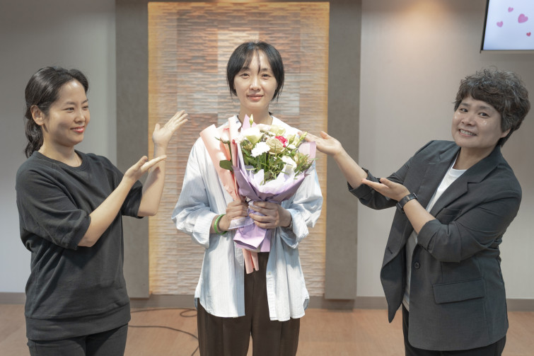 YTo1ODp7czo4OiJGaWxlTmFtZSI7czo0MDoiMjJhZjNhOGUtYzNjNC00NTQwLWIwNjYtYzFiYWRhNzNkOTRiLmpwZyI7czoxMjoiRmlsZURhdGVUaW1lIjtpOjE3NTkyOTgzMTQ7czo4OiJGaWxlU2l6ZSI7aTo4MjI2MTg7czo4OiJGaWxlVHlwZSI7aToyO3M6ODoiTWltZVR5cGUiO3M6MTA6ImltYWdlL2pwZWciO3M6MTM6IlNlY3Rpb25zRm91bmQiO3M6MzA6IkFOWV9UQUcsIElGRDAsIFRIVU1CTkFJTCwgRVhJRiI7czo4OiJDT01QVVRFRCI7YTo5OntzOjQ6Imh0bWwiO3M6MjU6IndpZHRoPSIxNDY2IiBoZWlnaHQ9Ijk3NyIiO3M6NjoiSGVpZ2h0IjtpOjk3NztzOjU6IldpZHRoIjtpOjE0NjY7czo3OiJJc0NvbG9yIjtpOjE7czoxNzoiQnl0ZU9yZGVyTW90b3JvbGEiO2k6MDtzOjE1OiJBcGVydHVyZUZOdW1iZXIiO3M6NToiZi8yLjgiO3M6OToiQ29weXJpZ2h0IjtzOjQ6IllBQkMiO3M6MTg6IlRodW1ibmFpbC5GaWxlVHlwZSI7aToyO3M6MTg6IlRodW1ibmFpbC5NaW1lVHlwZSI7czoxMDoiaW1hZ2UvanBlZyI7fXM6NDoiTWFrZSI7czo0OiJTT05ZIjtzOjU6Ik1vZGVsIjtzOjg6IklMQ0UtN000IjtzOjExOiJYUmVzb2x1dGlvbiI7czo1OiIyNDAvMSI7czoxMToiWVJlc29sdXRpb24iO3M6NToiMjQwLzEiO3M6MTQ6IlJlc29sdXRpb25Vbml0IjtpOjI7czo4OiJTb2Z0d2FyZSI7czo1MjoiQWRvYmUgUGhvdG9zaG9wIExpZ2h0cm9vbSBDbGFzc2ljIDE0LjUuMSAoTWFjaW50b3NoKSI7czo4OiJEYXRlVGltZSI7czoxOToiMjAyNTowOTozMCAxMDoxNjowNSI7czo2OiJBcnRpc3QiO3M6NzoiWUFCQ19TRyI7czo5OiJDb3B5cmlnaHQiO3M6NDoiWUFCQyI7czoxNjoiRXhpZl9JRkRfUG9pbnRlciI7aToyNTQ7czo5OiJUSFVNQk5BSUwiO2E6Njp7czoxMToiQ29tcHJlc3Npb24iO2k6NjtzOjExOiJYUmVzb2x1dGlvbiI7czo0OiI3Mi8xIjtzOjExOiJZUmVzb2x1dGlvbiI7czo0OiI3Mi8xIjtzOjE0OiJSZXNvbHV0aW9uVW5pdCI7aToyO3M6MjE6IkpQRUdJbnRlcmNoYW5nZUZvcm1hdCI7aToxMDQwO3M6Mjc6IkpQRUdJbnRlcmNoYW5nZUZvcm1hdExlbmd0aCI7aToxMzk3MTt9czoxMjoiRXhwb3N1cmVUaW1lIjtzOjQ6IjEvNjAiO3M6NzoiRk51bWJlciI7czo1OiIyOC8xMCI7czoxNToiRXhwb3N1cmVQcm9ncmFtIjtpOjE7czoxNToiSVNPU3BlZWRSYXRpbmdzIjtpOjI1MDtzOjE5OiJVbmRlZmluZWRUYWc6MHg4ODMwIjtpOjI7czoxOToiVW5kZWZpbmVkVGFnOjB4ODgzMiI7aToyNTA7czoxMToiRXhpZlZlcnNpb24iO3M6NDoiMDIzMiI7czoxNjoiRGF0ZVRpbWVPcmlnaW5hbCI7czoxOToiMjAyNTowOToyOCAxNDoxMDo1NiI7czoxNzoiRGF0ZVRpbWVEaWdpdGl6ZWQiO3M6MTk6IjIwMjU6MDk6MjggMTQ6MTA6NTYiO3M6MTk6IlVuZGVmaW5lZFRhZzoweDkwMTAiO3M6NjoiKzA5OjAwIjtzOjE5OiJVbmRlZmluZWRUYWc6MHg5MDExIjtzOjY6IiswOTowMCI7czoxOToiVW5kZWZpbmVkVGFnOjB4OTAxMiI7czo2OiIrMDk6MDAiO3M6MTc6IlNodXR0ZXJTcGVlZFZhbHVlIjtzOjE1OiI1OTA2ODkxLzEwMDAwMDAiO3M6MTM6IkFwZXJ0dXJlVmFsdWUiO3M6MTU6IjI5NzA4NTQvMTAwMDAwMCI7czoxNToiQnJpZ2h0bmVzc1ZhbHVlIjtzOjk6IjcxMDQvMjU2MCI7czoxNzoiRXhwb3N1cmVCaWFzVmFsdWUiO3M6NDoiMC8xMCI7czoxNjoiTWF4QXBlcnR1cmVWYWx1ZSI7czo3OiI3NjAvMjU2IjtzOjEyOiJNZXRlcmluZ01vZGUiO2k6NTtzOjExOiJMaWdodFNvdXJjZSI7aToyNTU7czo1OiJGbGFzaCI7aToxMztzOjExOiJGb2NhbExlbmd0aCI7czo2OiIzNjAvMTAiO3M6MTg6IlN1YlNlY1RpbWVPcmlnaW5hbCI7czozOiI0NjAiO3M6MTk6IlN1YlNlY1RpbWVEaWdpdGl6ZWQiO3M6MzoiNDYwIjtzOjEwOiJDb2xvclNwYWNlIjtpOjY1NTM1O3M6MjE6IkZvY2FsUGxhbmVYUmVzb2x1dGlvbiI7czoxNDoiNjQ0NDkzMzkvMzI3NjgiO3M6MjE6IkZvY2FsUGxhbmVZUmVzb2x1dGlvbiI7czoxNDoiNjQ0NDkzMzkvMzI3NjgiO3M6MjQ6IkZvY2FsUGxhbmVSZXNvbHV0aW9uVW5pdCI7aTozO3M6MTA6IkZpbGVTb3VyY2UiO3M6MToiAyI7czo5OiJTY2VuZVR5cGUiO3M6MToiASI7czoxNDoiQ3VzdG9tUmVuZGVyZWQiO2k6MDtzOjEyOiJFeHBvc3VyZU1vZGUiO2k6MTtzOjEyOiJXaGl0ZUJhbGFuY2UiO2k6MTtzOjE2OiJEaWdpdGFsWm9vbVJhdGlvIjtzOjU6IjE2LzE2IjtzOjIxOiJGb2NhbExlbmd0aEluMzVtbUZpbG0iO2k6MzY7czoxNjoiU2NlbmVDYXB0dXJlVHlwZSI7aTowO3M6ODoiQ29udHJhc3QiO2k6MDtzOjEwOiJTYXR1cmF0aW9uIjtpOjA7czo5OiJTaGFycG5lc3MiO2k6MDtzOjE5OiJVbmRlZmluZWRUYWc6MHhBNDMyIjthOjQ6e2k6MDtzOjY6IjI0MC8xMCI7aToxO3M6NjoiNzAwLzEwIjtpOjI7czo1OiIyOC8xMCI7aTozO3M6NToiMjgvMTAiO31zOjE5OiJVbmRlZmluZWRUYWc6MHhBNDM0IjtzOjIxOiJGRSAyNC03MG1tIEYyLjggR00gSUkiO30=