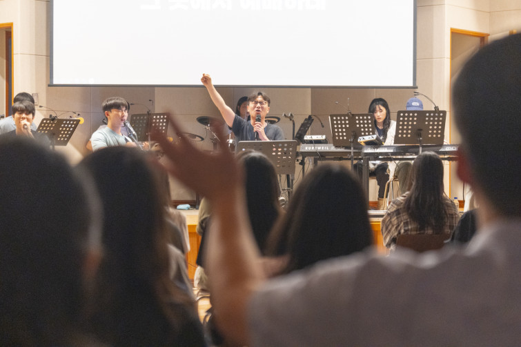 YTo1ODp7czo4OiJGaWxlTmFtZSI7czo0MDoiMjgyMmExNTUtZjczMC00ZTcwLTg5MTAtZmMxZWRhZTEwNzhjLmpwZyI7czoxMjoiRmlsZURhdGVUaW1lIjtpOjE3NTEzMzQwOTc7czo4OiJGaWxlU2l6ZSI7aToxMjY1MTYwO3M6ODoiRmlsZVR5cGUiO2k6MjtzOjg6Ik1pbWVUeXBlIjtzOjEwOiJpbWFnZS9qcGVnIjtzOjEzOiJTZWN0aW9uc0ZvdW5kIjtzOjMwOiJBTllfVEFHLCBJRkQwLCBUSFVNQk5BSUwsIEVYSUYiO3M6ODoiQ09NUFVURUQiO2E6OTp7czo0OiJodG1sIjtzOjI2OiJ3aWR0aD0iMTc1MiIgaGVpZ2h0PSIxMTY4IiI7czo2OiJIZWlnaHQiO2k6MTE2ODtzOjU6IldpZHRoIjtpOjE3NTI7czo3OiJJc0NvbG9yIjtpOjE7czoxNzoiQnl0ZU9yZGVyTW90b3JvbGEiO2k6MDtzOjE1OiJBcGVydHVyZUZOdW1iZXIiO3M6NToiZi80LjAiO3M6OToiQ29weXJpZ2h0IjtzOjQ6IllBQkMiO3M6MTg6IlRodW1ibmFpbC5GaWxlVHlwZSI7aToyO3M6MTg6IlRodW1ibmFpbC5NaW1lVHlwZSI7czoxMDoiaW1hZ2UvanBlZyI7fXM6NDoiTWFrZSI7czo0OiJTT05ZIjtzOjU6Ik1vZGVsIjtzOjg6IklMQ0UtN000IjtzOjExOiJYUmVzb2x1dGlvbiI7czo1OiIyNDAvMSI7czoxMToiWVJlc29sdXRpb24iO3M6NToiMjQwLzEiO3M6MTQ6IlJlc29sdXRpb25Vbml0IjtpOjI7czo4OiJTb2Z0d2FyZSI7czo1MDoiQWRvYmUgUGhvdG9zaG9wIExpZ2h0cm9vbSBDbGFzc2ljIDE0LjQgKE1hY2ludG9zaCkiO3M6ODoiRGF0ZVRpbWUiO3M6MTk6IjIwMjU6MDc6MDEgMTA6MzI6MDAiO3M6NjoiQXJ0aXN0IjtzOjc6IllBQkNfU0ciO3M6OToiQ29weXJpZ2h0IjtzOjQ6IllBQkMiO3M6MTY6IkV4aWZfSUZEX1BvaW50ZXIiO2k6MjUyO3M6OToiVEhVTUJOQUlMIjthOjY6e3M6MTE6IkNvbXByZXNzaW9uIjtpOjY7czoxMToiWFJlc29sdXRpb24iO3M6NDoiNzIvMSI7czoxMToiWVJlc29sdXRpb24iO3M6NDoiNzIvMSI7czoxNDoiUmVzb2x1dGlvblVuaXQiO2k6MjtzOjIxOiJKUEVHSW50ZXJjaGFuZ2VGb3JtYXQiO2k6MTAzODtzOjI3OiJKUEVHSW50ZXJjaGFuZ2VGb3JtYXRMZW5ndGgiO2k6MTA2NTg7fXM6MTI6IkV4cG9zdXJlVGltZSI7czo0OiIxLzYwIjtzOjc6IkZOdW1iZXIiO3M6MzoiNC8xIjtzOjE1OiJFeHBvc3VyZVByb2dyYW0iO2k6MTtzOjE1OiJJU09TcGVlZFJhdGluZ3MiO2k6NTAwMDtzOjE5OiJVbmRlZmluZWRUYWc6MHg4ODMwIjtpOjI7czoxOToiVW5kZWZpbmVkVGFnOjB4ODgzMiI7aTo1MDAwO3M6MTE6IkV4aWZWZXJzaW9uIjtzOjQ6IjAyMzIiO3M6MTY6IkRhdGVUaW1lT3JpZ2luYWwiO3M6MTk6IjIwMjU6MDY6MjkgMjA6MDg6MDEiO3M6MTc6IkRhdGVUaW1lRGlnaXRpemVkIjtzOjE5OiIyMDI1OjA2OjI5IDIwOjA4OjAxIjtzOjE5OiJVbmRlZmluZWRUYWc6MHg5MDEwIjtzOjY6IiswOTowMCI7czoxOToiVW5kZWZpbmVkVGFnOjB4OTAxMSI7czo2OiIrMDk6MDAiO3M6MTk6IlVuZGVmaW5lZFRhZzoweDkwMTIiO3M6NjoiKzA5OjAwIjtzOjE3OiJTaHV0dGVyU3BlZWRWYWx1ZSI7czoxNToiNTkwNjg5MS8xMDAwMDAwIjtzOjEzOiJBcGVydHVyZVZhbHVlIjtzOjM6IjQvMSI7czoxNToiQnJpZ2h0bmVzc1ZhbHVlIjtzOjEwOiItNDA1Ni8yNTYwIjtzOjE3OiJFeHBvc3VyZUJpYXNWYWx1ZSI7czo0OiIwLzEwIjtzOjE2OiJNYXhBcGVydHVyZVZhbHVlIjtzOjg6IjEwMjQvMjU2IjtzOjEyOiJNZXRlcmluZ01vZGUiO2k6NTtzOjExOiJMaWdodFNvdXJjZSI7aTowO3M6NToiRmxhc2giO2k6MTY7czoxMToiRm9jYWxMZW5ndGgiO3M6NjoiODAwLzEwIjtzOjE4OiJTdWJTZWNUaW1lT3JpZ2luYWwiO3M6MzoiMjExIjtzOjE5OiJTdWJTZWNUaW1lRGlnaXRpemVkIjtzOjM6IjIxMSI7czoxMDoiQ29sb3JTcGFjZSI7aTo2NTUzNTtzOjIxOiJGb2NhbFBsYW5lWFJlc29sdXRpb24iO3M6MTQ6IjY0NDQ5MzM5LzMyNzY4IjtzOjIxOiJGb2NhbFBsYW5lWVJlc29sdXRpb24iO3M6MTQ6IjY0NDQ5MzM5LzMyNzY4IjtzOjI0OiJGb2NhbFBsYW5lUmVzb2x1dGlvblVuaXQiO2k6MztzOjEwOiJGaWxlU291cmNlIjtzOjE6IgMiO3M6OToiU2NlbmVUeXBlIjtzOjE6IgEiO3M6MTQ6IkN1c3RvbVJlbmRlcmVkIjtpOjA7czoxMjoiRXhwb3N1cmVNb2RlIjtpOjE7czoxMjoiV2hpdGVCYWxhbmNlIjtpOjE7czoxNjoiRGlnaXRhbFpvb21SYXRpbyI7czo1OiIxNi8xNiI7czoyMToiRm9jYWxMZW5ndGhJbjM1bW1GaWxtIjtpOjgwO3M6MTY6IlNjZW5lQ2FwdHVyZVR5cGUiO2k6MDtzOjg6IkNvbnRyYXN0IjtpOjA7czoxMDoiU2F0dXJhdGlvbiI7aTowO3M6OToiU2hhcnBuZXNzIjtpOjA7czoxOToiVW5kZWZpbmVkVGFnOjB4QTQzMiI7YTo0OntpOjA7czo2OiI3MDAvMTAiO2k6MTtzOjc6IjIwMDAvMTAiO2k6MjtzOjU6IjQwLzEwIjtpOjM7czo1OiI0MC8xMCI7fXM6MTk6IlVuZGVmaW5lZFRhZzoweEE0MzQiO3M6MjA6IkZFIDcwLTIwMG1tIEY0IEcgT1NTIjt9