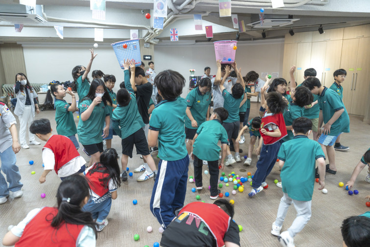 YTo1ODp7czo4OiJGaWxlTmFtZSI7czo0MDoiMmExZjRjZjctYTM1Ni00MDFmLTk5MTUtNmQ3N2YxYmMyNDhlLmpwZyI7czoxMjoiRmlsZURhdGVUaW1lIjtpOjE3NTA0ODMyMjk7czo4OiJGaWxlU2l6ZSI7aToxNzQ4OTQ2O3M6ODoiRmlsZVR5cGUiO2k6MjtzOjg6Ik1pbWVUeXBlIjtzOjEwOiJpbWFnZS9qcGVnIjtzOjEzOiJTZWN0aW9uc0ZvdW5kIjtzOjMwOiJBTllfVEFHLCBJRkQwLCBUSFVNQk5BSUwsIEVYSUYiO3M6ODoiQ09NUFVURUQiO2E6OTp7czo0OiJodG1sIjtzOjI2OiJ3aWR0aD0iMTc1MiIgaGVpZ2h0PSIxMTY4IiI7czo2OiJIZWlnaHQiO2k6MTE2ODtzOjU6IldpZHRoIjtpOjE3NTI7czo3OiJJc0NvbG9yIjtpOjE7czoxNzoiQnl0ZU9yZGVyTW90b3JvbGEiO2k6MDtzOjE1OiJBcGVydHVyZUZOdW1iZXIiO3M6NToiZi8yLjgiO3M6OToiQ29weXJpZ2h0IjtzOjQ6IllBQkMiO3M6MTg6IlRodW1ibmFpbC5GaWxlVHlwZSI7aToyO3M6MTg6IlRodW1ibmFpbC5NaW1lVHlwZSI7czoxMDoiaW1hZ2UvanBlZyI7fXM6NDoiTWFrZSI7czo0OiJTT05ZIjtzOjU6Ik1vZGVsIjtzOjg6IklMQ0UtN000IjtzOjExOiJYUmVzb2x1dGlvbiI7czo1OiIyNDAvMSI7czoxMToiWVJlc29sdXRpb24iO3M6NToiMjQwLzEiO3M6MTQ6IlJlc29sdXRpb25Vbml0IjtpOjI7czo4OiJTb2Z0d2FyZSI7czo1MjoiQWRvYmUgUGhvdG9zaG9wIExpZ2h0cm9vbSBDbGFzc2ljIDE0LjMuMSAoTWFjaW50b3NoKSI7czo4OiJEYXRlVGltZSI7czoxOToiMjAyNTowNjoyMSAxNDoxNDoyNSI7czo2OiJBcnRpc3QiO3M6NzoiWUFCQ19TRyI7czo5OiJDb3B5cmlnaHQiO3M6NDoiWUFCQyI7czoxNjoiRXhpZl9JRkRfUG9pbnRlciI7aToyNTQ7czo5OiJUSFVNQk5BSUwiO2E6Njp7czoxMToiQ29tcHJlc3Npb24iO2k6NjtzOjExOiJYUmVzb2x1dGlvbiI7czo0OiI3Mi8xIjtzOjExOiJZUmVzb2x1dGlvbiI7czo0OiI3Mi8xIjtzOjE0OiJSZXNvbHV0aW9uVW5pdCI7aToyO3M6MjE6IkpQRUdJbnRlcmNoYW5nZUZvcm1hdCI7aToxMDQwO3M6Mjc6IkpQRUdJbnRlcmNoYW5nZUZvcm1hdExlbmd0aCI7aToyMTU0Nzt9czoxMjoiRXhwb3N1cmVUaW1lIjtzOjU6IjEvMjAwIjtzOjc6IkZOdW1iZXIiO3M6NToiMjgvMTAiO3M6MTU6IkV4cG9zdXJlUHJvZ3JhbSI7aToxO3M6MTU6IklTT1NwZWVkUmF0aW5ncyI7aTo0MDA7czoxOToiVW5kZWZpbmVkVGFnOjB4ODgzMCI7aToyO3M6MTk6IlVuZGVmaW5lZFRhZzoweDg4MzIiO2k6NDAwO3M6MTE6IkV4aWZWZXJzaW9uIjtzOjQ6IjAyMzIiO3M6MTY6IkRhdGVUaW1lT3JpZ2luYWwiO3M6MTk6IjIwMjU6MDY6MjEgMTA6MTU6NDEiO3M6MTc6IkRhdGVUaW1lRGlnaXRpemVkIjtzOjE5OiIyMDI1OjA2OjIxIDEwOjE1OjQxIjtzOjE5OiJVbmRlZmluZWRUYWc6MHg5MDEwIjtzOjY6IiswOTowMCI7czoxOToiVW5kZWZpbmVkVGFnOjB4OTAxMSI7czo2OiIrMDk6MDAiO3M6MTk6IlVuZGVmaW5lZFRhZzoweDkwMTIiO3M6NjoiKzA5OjAwIjtzOjE3OiJTaHV0dGVyU3BlZWRWYWx1ZSI7czoxNToiNzY0Mzg1Ni8xMDAwMDAwIjtzOjEzOiJBcGVydHVyZVZhbHVlIjtzOjE1OiIyOTcwODU0LzEwMDAwMDAiO3M6MTU6IkJyaWdodG5lc3NWYWx1ZSI7czo5OiI1NDY0LzI1NjAiO3M6MTc6IkV4cG9zdXJlQmlhc1ZhbHVlIjtzOjQ6IjAvMTAiO3M6MTY6Ik1heEFwZXJ0dXJlVmFsdWUiO3M6NzoiNzYwLzI1NiI7czoxMjoiTWV0ZXJpbmdNb2RlIjtpOjU7czoxMToiTGlnaHRTb3VyY2UiO2k6MDtzOjU6IkZsYXNoIjtpOjEzO3M6MTE6IkZvY2FsTGVuZ3RoIjtzOjY6IjI0MC8xMCI7czoxODoiU3ViU2VjVGltZU9yaWdpbmFsIjtzOjM6IjU4OSI7czoxOToiU3ViU2VjVGltZURpZ2l0aXplZCI7czozOiI1ODkiO3M6MTA6IkNvbG9yU3BhY2UiO2k6NjU1MzU7czoyMToiRm9jYWxQbGFuZVhSZXNvbHV0aW9uIjtzOjE0OiI2NDQ0OTMzOS8zMjc2OCI7czoyMToiRm9jYWxQbGFuZVlSZXNvbHV0aW9uIjtzOjE0OiI2NDQ0OTMzOS8zMjc2OCI7czoyNDoiRm9jYWxQbGFuZVJlc29sdXRpb25Vbml0IjtpOjM7czoxMDoiRmlsZVNvdXJjZSI7czoxOiIDIjtzOjk6IlNjZW5lVHlwZSI7czoxOiIBIjtzOjE0OiJDdXN0b21SZW5kZXJlZCI7aTowO3M6MTI6IkV4cG9zdXJlTW9kZSI7aToxO3M6MTI6IldoaXRlQmFsYW5jZSI7aToxO3M6MTY6IkRpZ2l0YWxab29tUmF0aW8iO3M6NToiMTYvMTYiO3M6MjE6IkZvY2FsTGVuZ3RoSW4zNW1tRmlsbSI7aToyNDtzOjE2OiJTY2VuZUNhcHR1cmVUeXBlIjtpOjA7czo4OiJDb250cmFzdCI7aTowO3M6MTA6IlNhdHVyYXRpb24iO2k6MDtzOjk6IlNoYXJwbmVzcyI7aTowO3M6MTk6IlVuZGVmaW5lZFRhZzoweEE0MzIiO2E6NDp7aTowO3M6NjoiMjQwLzEwIjtpOjE7czo2OiI3MDAvMTAiO2k6MjtzOjU6IjI4LzEwIjtpOjM7czo1OiIyOC8xMCI7fXM6MTk6IlVuZGVmaW5lZFRhZzoweEE0MzQiO3M6MjE6IkZFIDI0LTcwbW0gRjIuOCBHTSBJSSI7fQ==