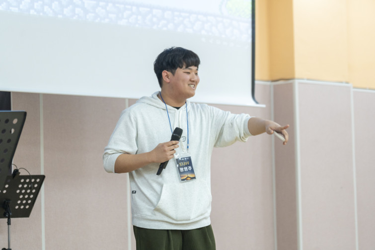 YTo1ODp7czo4OiJGaWxlTmFtZSI7czo0MDoiMmUxYTIzOWEtODA5Yy00ODhkLTg2NzMtM2E1YjJhNGZiY2QwLmpwZyI7czoxMjoiRmlsZURhdGVUaW1lIjtpOjE3NzA3MDQyNDg7czo4OiJGaWxlU2l6ZSI7aTo4NTE4NjY7czo4OiJGaWxlVHlwZSI7aToyO3M6ODoiTWltZVR5cGUiO3M6MTA6ImltYWdlL2pwZWciO3M6MTM6IlNlY3Rpb25zRm91bmQiO3M6MzA6IkFOWV9UQUcsIElGRDAsIFRIVU1CTkFJTCwgRVhJRiI7czo4OiJDT01QVVRFRCI7YTo5OntzOjQ6Imh0bWwiO3M6MjY6IndpZHRoPSIxNzUyIiBoZWlnaHQ9IjExNjgiIjtzOjY6IkhlaWdodCI7aToxMTY4O3M6NToiV2lkdGgiO2k6MTc1MjtzOjc6IklzQ29sb3IiO2k6MTtzOjE3OiJCeXRlT3JkZXJNb3Rvcm9sYSI7aTowO3M6MTU6IkFwZXJ0dXJlRk51bWJlciI7czo1OiJmLzQuMCI7czo5OiJDb3B5cmlnaHQiO3M6NDoiWUFCQyI7czoxODoiVGh1bWJuYWlsLkZpbGVUeXBlIjtpOjI7czoxODoiVGh1bWJuYWlsLk1pbWVUeXBlIjtzOjEwOiJpbWFnZS9qcGVnIjt9czo0OiJNYWtlIjtzOjQ6IlNPTlkiO3M6NToiTW9kZWwiO3M6ODoiSUxDRS03TTQiO3M6MTE6IlhSZXNvbHV0aW9uIjtzOjU6IjI0MC8xIjtzOjExOiJZUmVzb2x1dGlvbiI7czo1OiIyNDAvMSI7czoxNDoiUmVzb2x1dGlvblVuaXQiO2k6MjtzOjg6IlNvZnR3YXJlIjtzOjUyOiJBZG9iZSBQaG90b3Nob3AgTGlnaHRyb29tIENsYXNzaWMgMTUuMS4xIChNYWNpbnRvc2gpIjtzOjg6IkRhdGVUaW1lIjtzOjE5OiIyMDI2OjAyOjEwIDE0OjUxOjUzIjtzOjY6IkFydGlzdCI7czo3OiJZQUJDX1NHIjtzOjk6IkNvcHlyaWdodCI7czo0OiJZQUJDIjtzOjE2OiJFeGlmX0lGRF9Qb2ludGVyIjtpOjI1NDtzOjk6IlRIVU1CTkFJTCI7YTo2OntzOjExOiJDb21wcmVzc2lvbiI7aTo2O3M6MTE6IlhSZXNvbHV0aW9uIjtzOjQ6IjcyLzEiO3M6MTE6IllSZXNvbHV0aW9uIjtzOjQ6IjcyLzEiO3M6MTQ6IlJlc29sdXRpb25Vbml0IjtpOjI7czoyMToiSlBFR0ludGVyY2hhbmdlRm9ybWF0IjtpOjEwNDA7czoyNzoiSlBFR0ludGVyY2hhbmdlRm9ybWF0TGVuZ3RoIjtpOjgyMTQ7fXM6MTI6IkV4cG9zdXJlVGltZSI7czo1OiIxLzEwMCI7czo3OiJGTnVtYmVyIjtzOjM6IjQvMSI7czoxNToiRXhwb3N1cmVQcm9ncmFtIjtpOjE7czoxNToiSVNPU3BlZWRSYXRpbmdzIjtpOjgwMDtzOjE5OiJVbmRlZmluZWRUYWc6MHg4ODMwIjtpOjI7czoxOToiVW5kZWZpbmVkVGFnOjB4ODgzMiI7aTo4MDA7czoxMToiRXhpZlZlcnNpb24iO3M6NDoiMDIzMiI7czoxNjoiRGF0ZVRpbWVPcmlnaW5hbCI7czoxOToiMjAyNjowMjowOCAxMToxNzoyOCI7czoxNzoiRGF0ZVRpbWVEaWdpdGl6ZWQiO3M6MTk6IjIwMjY6MDI6MDggMTE6MTc6MjgiO3M6MTk6IlVuZGVmaW5lZFRhZzoweDkwMTAiO3M6NjoiKzA5OjAwIjtzOjE5OiJVbmRlZmluZWRUYWc6MHg5MDExIjtzOjY6IiswOTowMCI7czoxOToiVW5kZWZpbmVkVGFnOjB4OTAxMiI7czo2OiIrMDk6MDAiO3M6MTc6IlNodXR0ZXJTcGVlZFZhbHVlIjtzOjE1OiI2NjQzODU2LzEwMDAwMDAiO3M6MTM6IkFwZXJ0dXJlVmFsdWUiO3M6MzoiNC8xIjtzOjE1OiJCcmlnaHRuZXNzVmFsdWUiO3M6OToiNzc3NC8yNTYwIjtzOjE3OiJFeHBvc3VyZUJpYXNWYWx1ZSI7czo0OiIwLzEwIjtzOjE2OiJNYXhBcGVydHVyZVZhbHVlIjtzOjg6IjEwMjQvMjU2IjtzOjEyOiJNZXRlcmluZ01vZGUiO2k6NTtzOjExOiJMaWdodFNvdXJjZSI7aTowO3M6NToiRmxhc2giO2k6MTY7czoxMToiRm9jYWxMZW5ndGgiO3M6NzoiMTEwMC8xMCI7czoxODoiU3ViU2VjVGltZU9yaWdpbmFsIjtzOjM6IjQ4MiI7czoxOToiU3ViU2VjVGltZURpZ2l0aXplZCI7czozOiI0ODIiO3M6MTA6IkNvbG9yU3BhY2UiO2k6NjU1MzU7czoyMToiRm9jYWxQbGFuZVhSZXNvbHV0aW9uIjtzOjE0OiI2NDQ0OTMzOS8zMjc2OCI7czoyMToiRm9jYWxQbGFuZVlSZXNvbHV0aW9uIjtzOjE0OiI2NDQ0OTMzOS8zMjc2OCI7czoyNDoiRm9jYWxQbGFuZVJlc29sdXRpb25Vbml0IjtpOjM7czoxMDoiRmlsZVNvdXJjZSI7czoxOiIDIjtzOjk6IlNjZW5lVHlwZSI7czoxOiIBIjtzOjE0OiJDdXN0b21SZW5kZXJlZCI7aTowO3M6MTI6IkV4cG9zdXJlTW9kZSI7aToxO3M6MTI6IldoaXRlQmFsYW5jZSI7aTowO3M6MTY6IkRpZ2l0YWxab29tUmF0aW8iO3M6NToiMTYvMTYiO3M6MjE6IkZvY2FsTGVuZ3RoSW4zNW1tRmlsbSI7aToxMTA7czoxNjoiU2NlbmVDYXB0dXJlVHlwZSI7aTowO3M6ODoiQ29udHJhc3QiO2k6MTtzOjEwOiJTYXR1cmF0aW9uIjtpOjE7czo5OiJTaGFycG5lc3MiO2k6MDtzOjE5OiJVbmRlZmluZWRUYWc6MHhBNDMyIjthOjQ6e2k6MDtzOjY6IjcwMC8xMCI7aToxO3M6NzoiMjAwMC8xMCI7aToyO3M6NToiNDAvMTAiO2k6MztzOjU6IjQwLzEwIjt9czoxOToiVW5kZWZpbmVkVGFnOjB4QTQzNCI7czoyMDoiRkUgNzAtMjAwbW0gRjQgRyBPU1MiO30=