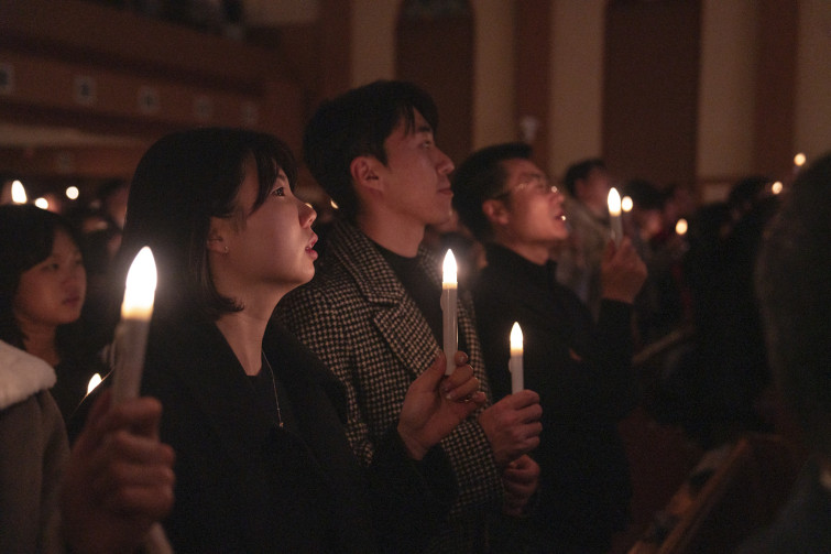 YTo1ODp7czo4OiJGaWxlTmFtZSI7czo0MDoiMzAwZDFlZmItMmFjYi00MGI0LTliOGYtOGE4MTNiZDE2N2FlLmpwZyI7czoxMjoiRmlsZURhdGVUaW1lIjtpOjE3MzU3OTk4MTc7czo4OiJGaWxlU2l6ZSI7aToxNTAxMTM4O3M6ODoiRmlsZVR5cGUiO2k6MjtzOjg6Ik1pbWVUeXBlIjtzOjEwOiJpbWFnZS9qcGVnIjtzOjEzOiJTZWN0aW9uc0ZvdW5kIjtzOjMwOiJBTllfVEFHLCBJRkQwLCBUSFVNQk5BSUwsIEVYSUYiO3M6ODoiQ09NUFVURUQiO2E6OTp7czo0OiJodG1sIjtzOjI2OiJ3aWR0aD0iMTc1MiIgaGVpZ2h0PSIxMTY4IiI7czo2OiJIZWlnaHQiO2k6MTE2ODtzOjU6IldpZHRoIjtpOjE3NTI7czo3OiJJc0NvbG9yIjtpOjE7czoxNzoiQnl0ZU9yZGVyTW90b3JvbGEiO2k6MDtzOjE1OiJBcGVydHVyZUZOdW1iZXIiO3M6NToiZi8yLjgiO3M6OToiQ29weXJpZ2h0IjtzOjQ6IllBQkMiO3M6MTg6IlRodW1ibmFpbC5GaWxlVHlwZSI7aToyO3M6MTg6IlRodW1ibmFpbC5NaW1lVHlwZSI7czoxMDoiaW1hZ2UvanBlZyI7fXM6NDoiTWFrZSI7czo0OiJTT05ZIjtzOjU6Ik1vZGVsIjtzOjg6IklMQ0UtN000IjtzOjExOiJYUmVzb2x1dGlvbiI7czo1OiIyNDAvMSI7czoxMToiWVJlc29sdXRpb24iO3M6NToiMjQwLzEiO3M6MTQ6IlJlc29sdXRpb25Vbml0IjtpOjI7czo4OiJTb2Z0d2FyZSI7czo1MjoiQWRvYmUgUGhvdG9zaG9wIExpZ2h0cm9vbSBDbGFzc2ljIDE0LjAuMSAoTWFjaW50b3NoKSI7czo4OiJEYXRlVGltZSI7czoxOToiMjAyNTowMTowMiAxNTozNDoxNCI7czo2OiJBcnRpc3QiO3M6NzoiWUFCQ19TRyI7czo5OiJDb3B5cmlnaHQiO3M6NDoiWUFCQyI7czoxNjoiRXhpZl9JRkRfUG9pbnRlciI7aToyNTQ7czo5OiJUSFVNQk5BSUwiO2E6Njp7czoxMToiQ29tcHJlc3Npb24iO2k6NjtzOjExOiJYUmVzb2x1dGlvbiI7czo0OiI3Mi8xIjtzOjExOiJZUmVzb2x1dGlvbiI7czo0OiI3Mi8xIjtzOjE0OiJSZXNvbHV0aW9uVW5pdCI7aToyO3M6MjE6IkpQRUdJbnRlcmNoYW5nZUZvcm1hdCI7aToxMDQwO3M6Mjc6IkpQRUdJbnRlcmNoYW5nZUZvcm1hdExlbmd0aCI7aTo5ODMxO31zOjEyOiJFeHBvc3VyZVRpbWUiO3M6NToiMS8yNTAiO3M6NzoiRk51bWJlciI7czo1OiIyOC8xMCI7czoxNToiRXhwb3N1cmVQcm9ncmFtIjtpOjE7czoxNToiSVNPU3BlZWRSYXRpbmdzIjtpOjIwMDA7czoxOToiVW5kZWZpbmVkVGFnOjB4ODgzMCI7aToyO3M6MTk6IlVuZGVmaW5lZFRhZzoweDg4MzIiO2k6MjAwMDtzOjExOiJFeGlmVmVyc2lvbiI7czo0OiIwMjMyIjtzOjE2OiJEYXRlVGltZU9yaWdpbmFsIjtzOjE5OiIyMDI0OjEyOjMxIDIzOjU3OjM4IjtzOjE3OiJEYXRlVGltZURpZ2l0aXplZCI7czoxOToiMjAyNDoxMjozMSAyMzo1NzozOCI7czoxOToiVW5kZWZpbmVkVGFnOjB4OTAxMCI7czo2OiIrMDk6MDAiO3M6MTk6IlVuZGVmaW5lZFRhZzoweDkwMTEiO3M6NjoiKzA5OjAwIjtzOjE5OiJVbmRlZmluZWRUYWc6MHg5MDEyIjtzOjY6IiswOTowMCI7czoxNzoiU2h1dHRlclNwZWVkVmFsdWUiO3M6MTU6Ijc5NjU3ODQvMTAwMDAwMCI7czoxMzoiQXBlcnR1cmVWYWx1ZSI7czoxNToiMjk3MDg1NC8xMDAwMDAwIjtzOjE1OiJCcmlnaHRuZXNzVmFsdWUiO3M6MTA6Ii05MTk2LzI1NjAiO3M6MTc6IkV4cG9zdXJlQmlhc1ZhbHVlIjtzOjQ6IjAvMTAiO3M6MTY6Ik1heEFwZXJ0dXJlVmFsdWUiO3M6NzoiNzYwLzI1NiI7czoxMjoiTWV0ZXJpbmdNb2RlIjtpOjI1NTtzOjExOiJMaWdodFNvdXJjZSI7aTowO3M6NToiRmxhc2giO2k6MTY7czoxMToiRm9jYWxMZW5ndGgiO3M6NjoiNDUwLzEwIjtzOjE4OiJTdWJTZWNUaW1lT3JpZ2luYWwiO3M6MzoiODM4IjtzOjE5OiJTdWJTZWNUaW1lRGlnaXRpemVkIjtzOjM6IjgzOCI7czoxMDoiQ29sb3JTcGFjZSI7aTo2NTUzNTtzOjIxOiJGb2NhbFBsYW5lWFJlc29sdXRpb24iO3M6MTQ6IjY0NDQ5MzM5LzMyNzY4IjtzOjIxOiJGb2NhbFBsYW5lWVJlc29sdXRpb24iO3M6MTQ6IjY0NDQ5MzM5LzMyNzY4IjtzOjI0OiJGb2NhbFBsYW5lUmVzb2x1dGlvblVuaXQiO2k6MztzOjEwOiJGaWxlU291cmNlIjtzOjE6IgMiO3M6OToiU2NlbmVUeXBlIjtzOjE6IgEiO3M6MTQ6IkN1c3RvbVJlbmRlcmVkIjtpOjA7czoxMjoiRXhwb3N1cmVNb2RlIjtpOjE7czoxMjoiV2hpdGVCYWxhbmNlIjtpOjA7czoxNjoiRGlnaXRhbFpvb21SYXRpbyI7czo1OiIxNi8xNiI7czoyMToiRm9jYWxMZW5ndGhJbjM1bW1GaWxtIjtpOjQ1O3M6MTY6IlNjZW5lQ2FwdHVyZVR5cGUiO2k6MDtzOjg6IkNvbnRyYXN0IjtpOjA7czoxMDoiU2F0dXJhdGlvbiI7aTowO3M6OToiU2hhcnBuZXNzIjtpOjA7czoxOToiVW5kZWZpbmVkVGFnOjB4QTQzMiI7YTo0OntpOjA7czo2OiIyNDAvMTAiO2k6MTtzOjY6IjcwMC8xMCI7aToyO3M6NToiMjgvMTAiO2k6MztzOjU6IjI4LzEwIjt9czoxOToiVW5kZWZpbmVkVGFnOjB4QTQzNCI7czoyMToiRkUgMjQtNzBtbSBGMi44IEdNIElJIjt9