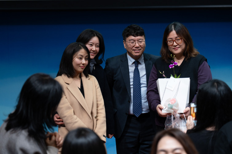 YTo1Njp7czo4OiJGaWxlTmFtZSI7czo0MDoiMzkyODJkZWMtMTZmOS00MDNhLWJjY2QtNjI4YzJhMzIwZDFiLmpwZyI7czoxMjoiRmlsZURhdGVUaW1lIjtpOjE3MDUxOTkxMDM7czo4OiJGaWxlU2l6ZSI7aToyNTQxNjgzO3M6ODoiRmlsZVR5cGUiO2k6MjtzOjg6Ik1pbWVUeXBlIjtzOjEwOiJpbWFnZS9qcGVnIjtzOjEzOiJTZWN0aW9uc0ZvdW5kIjtzOjMwOiJBTllfVEFHLCBJRkQwLCBUSFVNQk5BSUwsIEVYSUYiO3M6ODoiQ09NUFVURUQiO2E6ODp7czo0OiJodG1sIjtzOjI2OiJ3aWR0aD0iNzAwOCIgaGVpZ2h0PSI0NjcyIiI7czo2OiJIZWlnaHQiO2k6NDY3MjtzOjU6IldpZHRoIjtpOjcwMDg7czo3OiJJc0NvbG9yIjtpOjE7czoxNzoiQnl0ZU9yZGVyTW90b3JvbGEiO2k6MDtzOjE1OiJBcGVydHVyZUZOdW1iZXIiO3M6NToiZi80LjAiO3M6MTg6IlRodW1ibmFpbC5GaWxlVHlwZSI7aToyO3M6MTg6IlRodW1ibmFpbC5NaW1lVHlwZSI7czoxMDoiaW1hZ2UvanBlZyI7fXM6NDoiTWFrZSI7czo0OiJTT05ZIjtzOjU6Ik1vZGVsIjtzOjg6IklMQ0UtN000IjtzOjExOiJYUmVzb2x1dGlvbiI7czo1OiIyNDAvMSI7czoxMToiWVJlc29sdXRpb24iO3M6NToiMjQwLzEiO3M6MTQ6IlJlc29sdXRpb25Vbml0IjtpOjI7czo4OiJTb2Z0d2FyZSI7czo0ODoiQWRvYmUgUGhvdG9zaG9wIExpZ2h0cm9vbSBDbGFzc2ljIDEzLjEgKFdpbmRvd3MpIjtzOjg6IkRhdGVUaW1lIjtzOjE5OiIyMDI0OjAxOjE0IDExOjE1OjAxIjtzOjE2OiJFeGlmX0lGRF9Qb2ludGVyIjtpOjIxMjtzOjk6IlRIVU1CTkFJTCI7YTo2OntzOjExOiJDb21wcmVzc2lvbiI7aTo2O3M6MTE6IlhSZXNvbHV0aW9uIjtzOjQ6IjcyLzEiO3M6MTE6IllSZXNvbHV0aW9uIjtzOjQ6IjcyLzEiO3M6MTQ6IlJlc29sdXRpb25Vbml0IjtpOjI7czoyMToiSlBFR0ludGVyY2hhbmdlRm9ybWF0IjtpOjk5ODtzOjI3OiJKUEVHSW50ZXJjaGFuZ2VGb3JtYXRMZW5ndGgiO2k6MTE5MDY7fXM6MTI6IkV4cG9zdXJlVGltZSI7czo1OiIxLzE2MCI7czo3OiJGTnVtYmVyIjtzOjM6IjQvMSI7czoxNToiRXhwb3N1cmVQcm9ncmFtIjtpOjE7czoxNToiSVNPU3BlZWRSYXRpbmdzIjtpOjY0MDtzOjE5OiJVbmRlZmluZWRUYWc6MHg4ODMwIjtpOjI7czoxOToiVW5kZWZpbmVkVGFnOjB4ODgzMiI7aTo2NDA7czoxMToiRXhpZlZlcnNpb24iO3M6NDoiMDIzMiI7czoxNjoiRGF0ZVRpbWVPcmlnaW5hbCI7czoxOToiMjAyNDowMTowNyAxNDo1NDozNSI7czoxNzoiRGF0ZVRpbWVEaWdpdGl6ZWQiO3M6MTk6IjIwMjQ6MDE6MDcgMTQ6NTQ6MzUiO3M6MTk6IlVuZGVmaW5lZFRhZzoweDkwMTAiO3M6NjoiKzA5OjAwIjtzOjE5OiJVbmRlZmluZWRUYWc6MHg5MDExIjtzOjY6IiswOTowMCI7czoxOToiVW5kZWZpbmVkVGFnOjB4OTAxMiI7czo2OiIrMDk6MDAiO3M6MTc6IlNodXR0ZXJTcGVlZFZhbHVlIjtzOjE1OiI3MzIxOTI4LzEwMDAwMDAiO3M6MTM6IkFwZXJ0dXJlVmFsdWUiO3M6MzoiNC8xIjtzOjE1OiJCcmlnaHRuZXNzVmFsdWUiO3M6OToiNTE0NC8yNTYwIjtzOjE3OiJFeHBvc3VyZUJpYXNWYWx1ZSI7czo0OiIwLzEwIjtzOjE2OiJNYXhBcGVydHVyZVZhbHVlIjtzOjg6IjEwMjQvMjU2IjtzOjEyOiJNZXRlcmluZ01vZGUiO2k6NTtzOjExOiJMaWdodFNvdXJjZSI7aTowO3M6NToiRmxhc2giO2k6MTY7czoxMToiRm9jYWxMZW5ndGgiO3M6NjoiOTkwLzEwIjtzOjE4OiJTdWJTZWNUaW1lT3JpZ2luYWwiO3M6MzoiNzA1IjtzOjE5OiJTdWJTZWNUaW1lRGlnaXRpemVkIjtzOjM6IjcwNSI7czoxMDoiQ29sb3JTcGFjZSI7aToxO3M6MjE6IkZvY2FsUGxhbmVYUmVzb2x1dGlvbiI7czoxNDoiNjQ0NDkzMzkvMzI3NjgiO3M6MjE6IkZvY2FsUGxhbmVZUmVzb2x1dGlvbiI7czoxNDoiNjQ0NDkzMzkvMzI3NjgiO3M6MjQ6IkZvY2FsUGxhbmVSZXNvbHV0aW9uVW5pdCI7aTozO3M6MTA6IkZpbGVTb3VyY2UiO3M6MToiAyI7czo5OiJTY2VuZVR5cGUiO3M6MToiASI7czoxNDoiQ3VzdG9tUmVuZGVyZWQiO2k6MDtzOjEyOiJFeHBvc3VyZU1vZGUiO2k6MTtzOjEyOiJXaGl0ZUJhbGFuY2UiO2k6MDtzOjE2OiJEaWdpdGFsWm9vbVJhdGlvIjtzOjU6IjE2LzE2IjtzOjIxOiJGb2NhbExlbmd0aEluMzVtbUZpbG0iO2k6OTk7czoxNjoiU2NlbmVDYXB0dXJlVHlwZSI7aTowO3M6ODoiQ29udHJhc3QiO2k6MDtzOjEwOiJTYXR1cmF0aW9uIjtpOjA7czo5OiJTaGFycG5lc3MiO2k6MDtzOjE5OiJVbmRlZmluZWRUYWc6MHhBNDMyIjthOjQ6e2k6MDtzOjY6IjI0MC8xMCI7aToxO3M6NzoiMTA1MC8xMCI7aToyO3M6NToiNDAvMTAiO2k6MztzOjU6IjQwLzEwIjt9czoxOToiVW5kZWZpbmVkVGFnOjB4QTQzNCI7czoyMDoiRkUgMjQtMTA1bW0gRjQgRyBPU1MiO30=