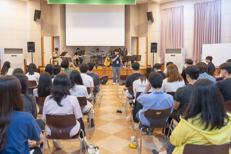 YTo1ODp7czo4OiJGaWxlTmFtZSI7czo0MDoiM2JlNDk4NGEtZjBiZC00YTdiLWIwMzItZmQ5YjNhYWRjZmU2LmpwZyI7czoxMjoiRmlsZURhdGVUaW1lIjtpOjE3NTEzMzQwMDY7czo4OiJGaWxlU2l6ZSI7aToxMDkxMzE4O3M6ODoiRmlsZVR5cGUiO2k6MjtzOjg6Ik1pbWVUeXBlIjtzOjEwOiJpbWFnZS9qcGVnIjtzOjEzOiJTZWN0aW9uc0ZvdW5kIjtzOjMwOiJBTllfVEFHLCBJRkQwLCBUSFVNQk5BSUwsIEVYSUYiO3M6ODoiQ09NUFVURUQiO2E6OTp7czo0OiJodG1sIjtzOjI2OiJ3aWR0aD0iMTUxMyIgaGVpZ2h0PSIxMDA5IiI7czo2OiJIZWlnaHQiO2k6MTAwOTtzOjU6IldpZHRoIjtpOjE1MTM7czo3OiJJc0NvbG9yIjtpOjE7czoxNzoiQnl0ZU9yZGVyTW90b3JvbGEiO2k6MDtzOjE1OiJBcGVydHVyZUZOdW1iZXIiO3M6NToiZi8yLjgiO3M6OToiQ29weXJpZ2h0IjtzOjQ6IllBQkMiO3M6MTg6IlRodW1ibmFpbC5GaWxlVHlwZSI7aToyO3M6MTg6IlRodW1ibmFpbC5NaW1lVHlwZSI7czoxMDoiaW1hZ2UvanBlZyI7fXM6NDoiTWFrZSI7czo0OiJTT05ZIjtzOjU6Ik1vZGVsIjtzOjg6IklMQ0UtN000IjtzOjExOiJYUmVzb2x1dGlvbiI7czo1OiIyNDAvMSI7czoxMToiWVJlc29sdXRpb24iO3M6NToiMjQwLzEiO3M6MTQ6IlJlc29sdXRpb25Vbml0IjtpOjI7czo4OiJTb2Z0d2FyZSI7czo1MDoiQWRvYmUgUGhvdG9zaG9wIExpZ2h0cm9vbSBDbGFzc2ljIDE0LjQgKE1hY2ludG9zaCkiO3M6ODoiRGF0ZVRpbWUiO3M6MTk6IjIwMjU6MDc6MDEgMTA6MzE6MDQiO3M6NjoiQXJ0aXN0IjtzOjc6IllBQkNfU0ciO3M6OToiQ29weXJpZ2h0IjtzOjQ6IllBQkMiO3M6MTY6IkV4aWZfSUZEX1BvaW50ZXIiO2k6MjUyO3M6OToiVEhVTUJOQUlMIjthOjY6e3M6MTE6IkNvbXByZXNzaW9uIjtpOjY7czoxMToiWFJlc29sdXRpb24iO3M6NDoiNzIvMSI7czoxMToiWVJlc29sdXRpb24iO3M6NDoiNzIvMSI7czoxNDoiUmVzb2x1dGlvblVuaXQiO2k6MjtzOjIxOiJKUEVHSW50ZXJjaGFuZ2VGb3JtYXQiO2k6MTAzODtzOjI3OiJKUEVHSW50ZXJjaGFuZ2VGb3JtYXRMZW5ndGgiO2k6MTg3Njg7fXM6MTI6IkV4cG9zdXJlVGltZSI7czo0OiIxLzYwIjtzOjc6IkZOdW1iZXIiO3M6NToiMjgvMTAiO3M6MTU6IkV4cG9zdXJlUHJvZ3JhbSI7aToxO3M6MTU6IklTT1NwZWVkUmF0aW5ncyI7aTo1MDA7czoxOToiVW5kZWZpbmVkVGFnOjB4ODgzMCI7aToyO3M6MTk6IlVuZGVmaW5lZFRhZzoweDg4MzIiO2k6NTAwO3M6MTE6IkV4aWZWZXJzaW9uIjtzOjQ6IjAyMzIiO3M6MTY6IkRhdGVUaW1lT3JpZ2luYWwiO3M6MTk6IjIwMjU6MDY6MjggMTg6MzA6MTUiO3M6MTc6IkRhdGVUaW1lRGlnaXRpemVkIjtzOjE5OiIyMDI1OjA2OjI4IDE4OjMwOjE1IjtzOjE5OiJVbmRlZmluZWRUYWc6MHg5MDEwIjtzOjY6IiswOTowMCI7czoxOToiVW5kZWZpbmVkVGFnOjB4OTAxMSI7czo2OiIrMDk6MDAiO3M6MTk6IlVuZGVmaW5lZFRhZzoweDkwMTIiO3M6NjoiKzA5OjAwIjtzOjE3OiJTaHV0dGVyU3BlZWRWYWx1ZSI7czoxNToiNTkwNjg5MS8xMDAwMDAwIjtzOjEzOiJBcGVydHVyZVZhbHVlIjtzOjE1OiIyOTcwODU0LzEwMDAwMDAiO3M6MTU6IkJyaWdodG5lc3NWYWx1ZSI7czo5OiI0NDM0LzI1NjAiO3M6MTc6IkV4cG9zdXJlQmlhc1ZhbHVlIjtzOjQ6IjAvMTAiO3M6MTY6Ik1heEFwZXJ0dXJlVmFsdWUiO3M6NzoiNzYwLzI1NiI7czoxMjoiTWV0ZXJpbmdNb2RlIjtpOjU7czoxMToiTGlnaHRTb3VyY2UiO2k6MDtzOjU6IkZsYXNoIjtpOjE2O3M6MTE6IkZvY2FsTGVuZ3RoIjtzOjY6IjI0MC8xMCI7czoxODoiU3ViU2VjVGltZU9yaWdpbmFsIjtzOjM6IjMxMiI7czoxOToiU3ViU2VjVGltZURpZ2l0aXplZCI7czozOiIzMTIiO3M6MTA6IkNvbG9yU3BhY2UiO2k6NjU1MzU7czoyMToiRm9jYWxQbGFuZVhSZXNvbHV0aW9uIjtzOjE0OiI2NDQ0OTMzOS8zMjc2OCI7czoyMToiRm9jYWxQbGFuZVlSZXNvbHV0aW9uIjtzOjE0OiI2NDQ0OTMzOS8zMjc2OCI7czoyNDoiRm9jYWxQbGFuZVJlc29sdXRpb25Vbml0IjtpOjM7czoxMDoiRmlsZVNvdXJjZSI7czoxOiIDIjtzOjk6IlNjZW5lVHlwZSI7czoxOiIBIjtzOjE0OiJDdXN0b21SZW5kZXJlZCI7aTowO3M6MTI6IkV4cG9zdXJlTW9kZSI7aToxO3M6MTI6IldoaXRlQmFsYW5jZSI7aToxO3M6MTY6IkRpZ2l0YWxab29tUmF0aW8iO3M6NToiMTYvMTYiO3M6MjE6IkZvY2FsTGVuZ3RoSW4zNW1tRmlsbSI7aToyNDtzOjE2OiJTY2VuZUNhcHR1cmVUeXBlIjtpOjA7czo4OiJDb250cmFzdCI7aTowO3M6MTA6IlNhdHVyYXRpb24iO2k6MDtzOjk6IlNoYXJwbmVzcyI7aTowO3M6MTk6IlVuZGVmaW5lZFRhZzoweEE0MzIiO2E6NDp7aTowO3M6NjoiMjQwLzEwIjtpOjE7czo2OiI3MDAvMTAiO2k6MjtzOjU6IjI4LzEwIjtpOjM7czo1OiIyOC8xMCI7fXM6MTk6IlVuZGVmaW5lZFRhZzoweEE0MzQiO3M6MjE6IkZFIDI0LTcwbW0gRjIuOCBHTSBJSSI7fQ==