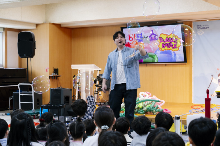 YTo1ODp7czo4OiJGaWxlTmFtZSI7czo0MDoiM2ZhM2E4ZmEtOTExZi00YWEyLWFmZjctMzcyZGNjZDhhZWU4LmpwZyI7czoxMjoiRmlsZURhdGVUaW1lIjtpOjE3NDcwOTY2OTA7czo4OiJGaWxlU2l6ZSI7aToxMzY0NDYzO3M6ODoiRmlsZVR5cGUiO2k6MjtzOjg6Ik1pbWVUeXBlIjtzOjEwOiJpbWFnZS9qcGVnIjtzOjEzOiJTZWN0aW9uc0ZvdW5kIjtzOjMwOiJBTllfVEFHLCBJRkQwLCBUSFVNQk5BSUwsIEVYSUYiO3M6ODoiQ09NUFVURUQiO2E6OTp7czo0OiJodG1sIjtzOjI2OiJ3aWR0aD0iMTc1MiIgaGVpZ2h0PSIxMTY4IiI7czo2OiJIZWlnaHQiO2k6MTE2ODtzOjU6IldpZHRoIjtpOjE3NTI7czo3OiJJc0NvbG9yIjtpOjE7czoxNzoiQnl0ZU9yZGVyTW90b3JvbGEiO2k6MDtzOjE1OiJBcGVydHVyZUZOdW1iZXIiO3M6NToiZi81LjYiO3M6OToiQ29weXJpZ2h0IjtzOjQ6IllBQkMiO3M6MTg6IlRodW1ibmFpbC5GaWxlVHlwZSI7aToyO3M6MTg6IlRodW1ibmFpbC5NaW1lVHlwZSI7czoxMDoiaW1hZ2UvanBlZyI7fXM6NDoiTWFrZSI7czo0OiJTT05ZIjtzOjU6Ik1vZGVsIjtzOjg6IklMQ0UtN000IjtzOjExOiJYUmVzb2x1dGlvbiI7czo1OiIyNDAvMSI7czoxMToiWVJlc29sdXRpb24iO3M6NToiMjQwLzEiO3M6MTQ6IlJlc29sdXRpb25Vbml0IjtpOjI7czo4OiJTb2Z0d2FyZSI7czo1MjoiQWRvYmUgUGhvdG9zaG9wIExpZ2h0cm9vbSBDbGFzc2ljIDE0LjMuMSAoTWFjaW50b3NoKSI7czo4OiJEYXRlVGltZSI7czoxOToiMjAyNTowNToxMyAwOTozNjoxNSI7czo2OiJBcnRpc3QiO3M6NzoiWUFCQ19TRyI7czo5OiJDb3B5cmlnaHQiO3M6NDoiWUFCQyI7czoxNjoiRXhpZl9JRkRfUG9pbnRlciI7aToyNTQ7czo5OiJUSFVNQk5BSUwiO2E6Njp7czoxMToiQ29tcHJlc3Npb24iO2k6NjtzOjExOiJYUmVzb2x1dGlvbiI7czo0OiI3Mi8xIjtzOjExOiJZUmVzb2x1dGlvbiI7czo0OiI3Mi8xIjtzOjE0OiJSZXNvbHV0aW9uVW5pdCI7aToyO3M6MjE6IkpQRUdJbnRlcmNoYW5nZUZvcm1hdCI7aToxMDQwO3M6Mjc6IkpQRUdJbnRlcmNoYW5nZUZvcm1hdExlbmd0aCI7aToxNzgyOTt9czoxMjoiRXhwb3N1cmVUaW1lIjtzOjU6IjEvMTAwIjtzOjc6IkZOdW1iZXIiO3M6NToiNTYvMTAiO3M6MTU6IkV4cG9zdXJlUHJvZ3JhbSI7aToxO3M6MTU6IklTT1NwZWVkUmF0aW5ncyI7aToxMjUwO3M6MTk6IlVuZGVmaW5lZFRhZzoweDg4MzAiO2k6MjtzOjE5OiJVbmRlZmluZWRUYWc6MHg4ODMyIjtpOjEyNTA7czoxMToiRXhpZlZlcnNpb24iO3M6NDoiMDIzMiI7czoxNjoiRGF0ZVRpbWVPcmlnaW5hbCI7czoxOToiMjAyNTowNToxMSAxMjoxMTozOCI7czoxNzoiRGF0ZVRpbWVEaWdpdGl6ZWQiO3M6MTk6IjIwMjU6MDU6MTEgMTI6MTE6MzgiO3M6MTk6IlVuZGVmaW5lZFRhZzoweDkwMTAiO3M6NjoiKzA5OjAwIjtzOjE5OiJVbmRlZmluZWRUYWc6MHg5MDExIjtzOjY6IiswOTowMCI7czoxOToiVW5kZWZpbmVkVGFnOjB4OTAxMiI7czo2OiIrMDk6MDAiO3M6MTc6IlNodXR0ZXJTcGVlZFZhbHVlIjtzOjE1OiI2NjQzODU2LzEwMDAwMDAiO3M6MTM6IkFwZXJ0dXJlVmFsdWUiO3M6MTU6IjQ5NzA4NTQvMTAwMDAwMCI7czoxNToiQnJpZ2h0bmVzc1ZhbHVlIjtzOjk6IjczNzQvMjU2MCI7czoxNzoiRXhwb3N1cmVCaWFzVmFsdWUiO3M6NDoiMC8xMCI7czoxNjoiTWF4QXBlcnR1cmVWYWx1ZSI7czo3OiI3NjAvMjU2IjtzOjEyOiJNZXRlcmluZ01vZGUiO2k6NTtzOjExOiJMaWdodFNvdXJjZSI7aTowO3M6NToiRmxhc2giO2k6MTM7czoxMToiRm9jYWxMZW5ndGgiO3M6NjoiNzAwLzEwIjtzOjE4OiJTdWJTZWNUaW1lT3JpZ2luYWwiO3M6MzoiNjAwIjtzOjE5OiJTdWJTZWNUaW1lRGlnaXRpemVkIjtzOjM6IjYwMCI7czoxMDoiQ29sb3JTcGFjZSI7aTo2NTUzNTtzOjIxOiJGb2NhbFBsYW5lWFJlc29sdXRpb24iO3M6MTQ6IjY0NDQ5MzM5LzMyNzY4IjtzOjIxOiJGb2NhbFBsYW5lWVJlc29sdXRpb24iO3M6MTQ6IjY0NDQ5MzM5LzMyNzY4IjtzOjI0OiJGb2NhbFBsYW5lUmVzb2x1dGlvblVuaXQiO2k6MztzOjEwOiJGaWxlU291cmNlIjtzOjE6IgMiO3M6OToiU2NlbmVUeXBlIjtzOjE6IgEiO3M6MTQ6IkN1c3RvbVJlbmRlcmVkIjtpOjA7czoxMjoiRXhwb3N1cmVNb2RlIjtpOjE7czoxMjoiV2hpdGVCYWxhbmNlIjtpOjE7czoxNjoiRGlnaXRhbFpvb21SYXRpbyI7czo1OiIxNi8xNiI7czoyMToiRm9jYWxMZW5ndGhJbjM1bW1GaWxtIjtpOjcwO3M6MTY6IlNjZW5lQ2FwdHVyZVR5cGUiO2k6MDtzOjg6IkNvbnRyYXN0IjtpOjA7czoxMDoiU2F0dXJhdGlvbiI7aTowO3M6OToiU2hhcnBuZXNzIjtpOjA7czoxOToiVW5kZWZpbmVkVGFnOjB4QTQzMiI7YTo0OntpOjA7czo2OiIyNDAvMTAiO2k6MTtzOjY6IjcwMC8xMCI7aToyO3M6NToiMjgvMTAiO2k6MztzOjU6IjI4LzEwIjt9czoxOToiVW5kZWZpbmVkVGFnOjB4QTQzNCI7czoyMToiRkUgMjQtNzBtbSBGMi44IEdNIElJIjt9