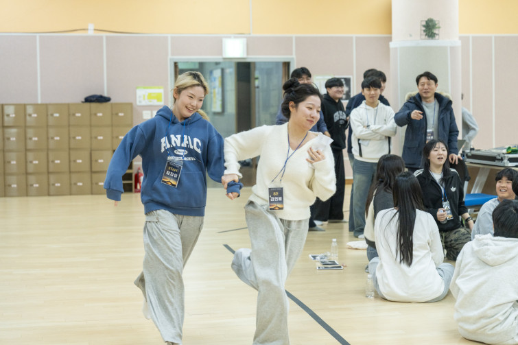 YTo1ODp7czo4OiJGaWxlTmFtZSI7czo0MDoiNDU2ZWNiNzAtOGVjOS00ZjYwLWEzMzItYjRkZGZmNWJiOWI3LmpwZyI7czoxMjoiRmlsZURhdGVUaW1lIjtpOjE3NzA3MDQxNjU7czo4OiJGaWxlU2l6ZSI7aToxMjMzNDY3O3M6ODoiRmlsZVR5cGUiO2k6MjtzOjg6Ik1pbWVUeXBlIjtzOjEwOiJpbWFnZS9qcGVnIjtzOjEzOiJTZWN0aW9uc0ZvdW5kIjtzOjMwOiJBTllfVEFHLCBJRkQwLCBUSFVNQk5BSUwsIEVYSUYiO3M6ODoiQ09NUFVURUQiO2E6OTp7czo0OiJodG1sIjtzOjI2OiJ3aWR0aD0iMTc1MiIgaGVpZ2h0PSIxMTY4IiI7czo2OiJIZWlnaHQiO2k6MTE2ODtzOjU6IldpZHRoIjtpOjE3NTI7czo3OiJJc0NvbG9yIjtpOjE7czoxNzoiQnl0ZU9yZGVyTW90b3JvbGEiO2k6MDtzOjE1OiJBcGVydHVyZUZOdW1iZXIiO3M6NToiZi8yLjgiO3M6OToiQ29weXJpZ2h0IjtzOjQ6IllBQkMiO3M6MTg6IlRodW1ibmFpbC5GaWxlVHlwZSI7aToyO3M6MTg6IlRodW1ibmFpbC5NaW1lVHlwZSI7czoxMDoiaW1hZ2UvanBlZyI7fXM6NDoiTWFrZSI7czo0OiJTT05ZIjtzOjU6Ik1vZGVsIjtzOjg6IklMQ0UtN000IjtzOjExOiJYUmVzb2x1dGlvbiI7czo1OiIyNDAvMSI7czoxMToiWVJlc29sdXRpb24iO3M6NToiMjQwLzEiO3M6MTQ6IlJlc29sdXRpb25Vbml0IjtpOjI7czo4OiJTb2Z0d2FyZSI7czo1MjoiQWRvYmUgUGhvdG9zaG9wIExpZ2h0cm9vbSBDbGFzc2ljIDE1LjEuMSAoTWFjaW50b3NoKSI7czo4OiJEYXRlVGltZSI7czoxOToiMjAyNjowMjoxMCAxNDo1MTowMyI7czo2OiJBcnRpc3QiO3M6NzoiWUFCQ19TRyI7czo5OiJDb3B5cmlnaHQiO3M6NDoiWUFCQyI7czoxNjoiRXhpZl9JRkRfUG9pbnRlciI7aToyNTQ7czo5OiJUSFVNQk5BSUwiO2E6Njp7czoxMToiQ29tcHJlc3Npb24iO2k6NjtzOjExOiJYUmVzb2x1dGlvbiI7czo0OiI3Mi8xIjtzOjExOiJZUmVzb2x1dGlvbiI7czo0OiI3Mi8xIjtzOjE0OiJSZXNvbHV0aW9uVW5pdCI7aToyO3M6MjE6IkpQRUdJbnRlcmNoYW5nZUZvcm1hdCI7aToxMDQwO3M6Mjc6IkpQRUdJbnRlcmNoYW5nZUZvcm1hdExlbmd0aCI7aToxNDMxNjt9czoxMjoiRXhwb3N1cmVUaW1lIjtzOjU6IjEvNTAwIjtzOjc6IkZOdW1iZXIiO3M6NToiMjgvMTAiO3M6MTU6IkV4cG9zdXJlUHJvZ3JhbSI7aToxO3M6MTU6IklTT1NwZWVkUmF0aW5ncyI7aToxNjAwO3M6MTk6IlVuZGVmaW5lZFRhZzoweDg4MzAiO2k6MjtzOjE5OiJVbmRlZmluZWRUYWc6MHg4ODMyIjtpOjE2MDA7czoxMToiRXhpZlZlcnNpb24iO3M6NDoiMDIzMiI7czoxNjoiRGF0ZVRpbWVPcmlnaW5hbCI7czoxOToiMjAyNjowMjowNyAxNTo1ODo0MCI7czoxNzoiRGF0ZVRpbWVEaWdpdGl6ZWQiO3M6MTk6IjIwMjY6MDI6MDcgMTU6NTg6NDAiO3M6MTk6IlVuZGVmaW5lZFRhZzoweDkwMTAiO3M6NjoiKzA5OjAwIjtzOjE5OiJVbmRlZmluZWRUYWc6MHg5MDExIjtzOjY6IiswOTowMCI7czoxOToiVW5kZWZpbmVkVGFnOjB4OTAxMiI7czo2OiIrMDk6MDAiO3M6MTc6IlNodXR0ZXJTcGVlZFZhbHVlIjtzOjE1OiI4OTY1Nzg0LzEwMDAwMDAiO3M6MTM6IkFwZXJ0dXJlVmFsdWUiO3M6MTU6IjI5NzA4NTQvMTAwMDAwMCI7czoxNToiQnJpZ2h0bmVzc1ZhbHVlIjtzOjk6Ijg1MTQvMjU2MCI7czoxNzoiRXhwb3N1cmVCaWFzVmFsdWUiO3M6NDoiMC8xMCI7czoxNjoiTWF4QXBlcnR1cmVWYWx1ZSI7czo3OiI3NjAvMjU2IjtzOjEyOiJNZXRlcmluZ01vZGUiO2k6NTtzOjExOiJMaWdodFNvdXJjZSI7aTowO3M6NToiRmxhc2giO2k6MTY7czoxMToiRm9jYWxMZW5ndGgiO3M6NjoiNzAwLzEwIjtzOjE4OiJTdWJTZWNUaW1lT3JpZ2luYWwiO3M6MzoiMzQwIjtzOjE5OiJTdWJTZWNUaW1lRGlnaXRpemVkIjtzOjM6IjM0MCI7czoxMDoiQ29sb3JTcGFjZSI7aTo2NTUzNTtzOjIxOiJGb2NhbFBsYW5lWFJlc29sdXRpb24iO3M6MTQ6IjY0NDQ5MzM5LzMyNzY4IjtzOjIxOiJGb2NhbFBsYW5lWVJlc29sdXRpb24iO3M6MTQ6IjY0NDQ5MzM5LzMyNzY4IjtzOjI0OiJGb2NhbFBsYW5lUmVzb2x1dGlvblVuaXQiO2k6MztzOjEwOiJGaWxlU291cmNlIjtzOjE6IgMiO3M6OToiU2NlbmVUeXBlIjtzOjE6IgEiO3M6MTQ6IkN1c3RvbVJlbmRlcmVkIjtpOjA7czoxMjoiRXhwb3N1cmVNb2RlIjtpOjE7czoxMjoiV2hpdGVCYWxhbmNlIjtpOjA7czoxNjoiRGlnaXRhbFpvb21SYXRpbyI7czo1OiIxNi8xNiI7czoyMToiRm9jYWxMZW5ndGhJbjM1bW1GaWxtIjtpOjcwO3M6MTY6IlNjZW5lQ2FwdHVyZVR5cGUiO2k6MDtzOjg6IkNvbnRyYXN0IjtpOjE7czoxMDoiU2F0dXJhdGlvbiI7aToxO3M6OToiU2hhcnBuZXNzIjtpOjA7czoxOToiVW5kZWZpbmVkVGFnOjB4QTQzMiI7YTo0OntpOjA7czo2OiIyNDAvMTAiO2k6MTtzOjY6IjcwMC8xMCI7aToyO3M6NToiMjgvMTAiO2k6MztzOjU6IjI4LzEwIjt9czoxOToiVW5kZWZpbmVkVGFnOjB4QTQzNCI7czoyMToiRkUgMjQtNzBtbSBGMi44IEdNIElJIjt9