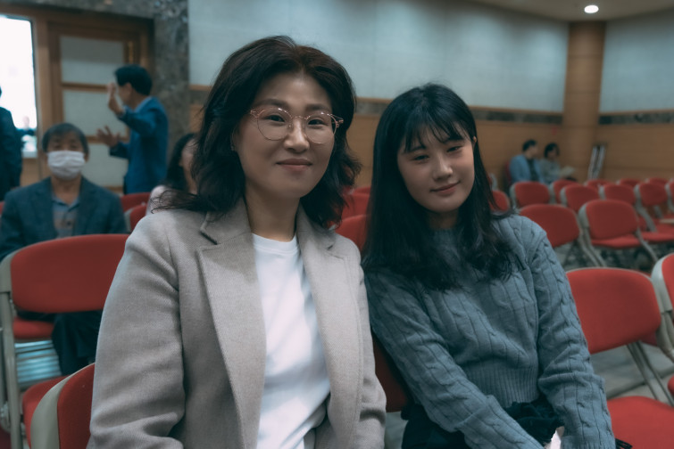 YTo1Nzp7czo4OiJGaWxlTmFtZSI7czo0MDoiNGM2NWYwMjEtMWViMi00NDVmLWJhM2EtZmM3NmU2MmRlZjk3LmpwZyI7czoxMjoiRmlsZURhdGVUaW1lIjtpOjE2OTk1NDI3MTE7czo4OiJGaWxlU2l6ZSI7aToyMzcwODU4O3M6ODoiRmlsZVR5cGUiO2k6MjtzOjg6Ik1pbWVUeXBlIjtzOjEwOiJpbWFnZS9qcGVnIjtzOjEzOiJTZWN0aW9uc0ZvdW5kIjtzOjMwOiJBTllfVEFHLCBJRkQwLCBUSFVNQk5BSUwsIEVYSUYiO3M6ODoiQ09NUFVURUQiO2E6ODp7czo0OiJodG1sIjtzOjI2OiJ3aWR0aD0iNDI0MCIgaGVpZ2h0PSIyODMyIiI7czo2OiJIZWlnaHQiO2k6MjgzMjtzOjU6IldpZHRoIjtpOjQyNDA7czo3OiJJc0NvbG9yIjtpOjE7czoxNzoiQnl0ZU9yZGVyTW90b3JvbGEiO2k6MDtzOjE1OiJBcGVydHVyZUZOdW1iZXIiO3M6NToiZi80LjAiO3M6MTg6IlRodW1ibmFpbC5GaWxlVHlwZSI7aToyO3M6MTg6IlRodW1ibmFpbC5NaW1lVHlwZSI7czoxMDoiaW1hZ2UvanBlZyI7fXM6NDoiTWFrZSI7czo0OiJTT05ZIjtzOjU6Ik1vZGVsIjtzOjk6IklMQ0UtN1NNMyI7czoxMToiWFJlc29sdXRpb24iO3M6NToiMjQwLzEiO3M6MTE6IllSZXNvbHV0aW9uIjtzOjU6IjI0MC8xIjtzOjE0OiJSZXNvbHV0aW9uVW5pdCI7aToyO3M6ODoiU29mdHdhcmUiO3M6NTA6IkFkb2JlIFBob3Rvc2hvcCBMaWdodHJvb20gQ2xhc3NpYyAxMy4wLjEgKFdpbmRvd3MpIjtzOjg6IkRhdGVUaW1lIjtzOjE5OiIyMDIzOjExOjA5IDIzOjAyOjE2IjtzOjY6IkFydGlzdCI7czoxMDoibGVlam9vc2hpbiI7czoxNjoiRXhpZl9JRkRfUG9pbnRlciI7aToyMzg7czo5OiJUSFVNQk5BSUwiO2E6Njp7czoxMToiQ29tcHJlc3Npb24iO2k6NjtzOjExOiJYUmVzb2x1dGlvbiI7czo0OiI3Mi8xIjtzOjExOiJZUmVzb2x1dGlvbiI7czo0OiI3Mi8xIjtzOjE0OiJSZXNvbHV0aW9uVW5pdCI7aToyO3M6MjE6IkpQRUdJbnRlcmNoYW5nZUZvcm1hdCI7aToxMDIyO3M6Mjc6IkpQRUdJbnRlcmNoYW5nZUZvcm1hdExlbmd0aCI7aToxMjM0Njt9czoxMjoiRXhwb3N1cmVUaW1lIjtzOjQ6IjEvNjAiO3M6NzoiRk51bWJlciI7czozOiI0LzEiO3M6MTU6IkV4cG9zdXJlUHJvZ3JhbSI7aToxO3M6MTU6IklTT1NwZWVkUmF0aW5ncyI7aToyNTA7czoxOToiVW5kZWZpbmVkVGFnOjB4ODgzMCI7aToyO3M6MTk6IlVuZGVmaW5lZFRhZzoweDg4MzIiO2k6MjUwO3M6MTE6IkV4aWZWZXJzaW9uIjtzOjQ6IjAyMzIiO3M6MTY6IkRhdGVUaW1lT3JpZ2luYWwiO3M6MTk6IjIwMjM6MTE6MDUgMDk6Mzg6MDYiO3M6MTc6IkRhdGVUaW1lRGlnaXRpemVkIjtzOjE5OiIyMDIzOjExOjA1IDA5OjM4OjA2IjtzOjE5OiJVbmRlZmluZWRUYWc6MHg5MDEwIjtzOjY6IiswOTowMCI7czoxOToiVW5kZWZpbmVkVGFnOjB4OTAxMSI7czo2OiIrMDk6MDAiO3M6MTk6IlVuZGVmaW5lZFRhZzoweDkwMTIiO3M6NjoiKzA5OjAwIjtzOjE3OiJTaHV0dGVyU3BlZWRWYWx1ZSI7czoxNToiNTkwNjg5MS8xMDAwMDAwIjtzOjEzOiJBcGVydHVyZVZhbHVlIjtzOjM6IjQvMSI7czoxNToiQnJpZ2h0bmVzc1ZhbHVlIjtzOjk6IjUyMzQvMjU2MCI7czoxNzoiRXhwb3N1cmVCaWFzVmFsdWUiO3M6NDoiMC8xMCI7czoxNjoiTWF4QXBlcnR1cmVWYWx1ZSI7czo3OiI3NjAvMjU2IjtzOjEyOiJNZXRlcmluZ01vZGUiO2k6NTtzOjExOiJMaWdodFNvdXJjZSI7aTowO3M6NToiRmxhc2giO2k6MTY7czoxMToiRm9jYWxMZW5ndGgiO3M6NjoiMjkwLzEwIjtzOjE4OiJTdWJTZWNUaW1lT3JpZ2luYWwiO3M6MzoiMTU5IjtzOjE5OiJTdWJTZWNUaW1lRGlnaXRpemVkIjtzOjM6IjE1OSI7czoxMDoiQ29sb3JTcGFjZSI7aToxO3M6MjE6IkZvY2FsUGxhbmVYUmVzb2x1dGlvbiI7czoxNDoiMzg2OTAyMTUvMzI3NjgiO3M6MjE6IkZvY2FsUGxhbmVZUmVzb2x1dGlvbiI7czoxNDoiMzg2OTAyMTUvMzI3NjgiO3M6MjQ6IkZvY2FsUGxhbmVSZXNvbHV0aW9uVW5pdCI7aTozO3M6MTA6IkZpbGVTb3VyY2UiO3M6MToiAyI7czo5OiJTY2VuZVR5cGUiO3M6MToiASI7czoxNDoiQ3VzdG9tUmVuZGVyZWQiO2k6MDtzOjEyOiJFeHBvc3VyZU1vZGUiO2k6MTtzOjEyOiJXaGl0ZUJhbGFuY2UiO2k6MTtzOjE2OiJEaWdpdGFsWm9vbVJhdGlvIjtzOjU6IjE2LzE2IjtzOjIxOiJGb2NhbExlbmd0aEluMzVtbUZpbG0iO2k6Mjk7czoxNjoiU2NlbmVDYXB0dXJlVHlwZSI7aTowO3M6ODoiQ29udHJhc3QiO2k6MDtzOjEwOiJTYXR1cmF0aW9uIjtpOjA7czo5OiJTaGFycG5lc3MiO2k6MDtzOjE5OiJVbmRlZmluZWRUYWc6MHhBNDMyIjthOjQ6e2k6MDtzOjY6IjI0MC8xMCI7aToxO3M6NjoiNzAwLzEwIjtpOjI7czo1OiIyOC8xMCI7aTozO3M6NToiMjgvMTAiO31zOjE5OiJVbmRlZmluZWRUYWc6MHhBNDM0IjtzOjE4OiJGRSAyNC03MG1tIEYyLjggR00iO30=