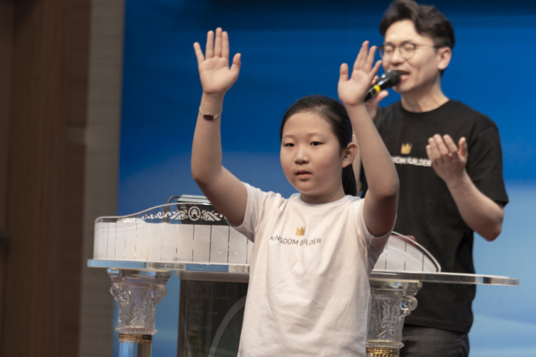 YTo1ODp7czo4OiJGaWxlTmFtZSI7czo0MDoiNTAwM2JiMDgtNmVhOS00Y2JiLWI2OTgtMDA0YTkwZTAwNTdkLmpwZyI7czoxMjoiRmlsZURhdGVUaW1lIjtpOjE3NDYxODYwOTY7czo4OiJGaWxlU2l6ZSI7aTo4OTM0MjA7czo4OiJGaWxlVHlwZSI7aToyO3M6ODoiTWltZVR5cGUiO3M6MTA6ImltYWdlL2pwZWciO3M6MTM6IlNlY3Rpb25zRm91bmQiO3M6MzA6IkFOWV9UQUcsIElGRDAsIFRIVU1CTkFJTCwgRVhJRiI7czo4OiJDT01QVVRFRCI7YTo5OntzOjQ6Imh0bWwiO3M6MjY6IndpZHRoPSIxNzUyIiBoZWlnaHQ9IjExNjgiIjtzOjY6IkhlaWdodCI7aToxMTY4O3M6NToiV2lkdGgiO2k6MTc1MjtzOjc6IklzQ29sb3IiO2k6MTtzOjE3OiJCeXRlT3JkZXJNb3Rvcm9sYSI7aTowO3M6MTU6IkFwZXJ0dXJlRk51bWJlciI7czo1OiJmLzQuMCI7czo5OiJDb3B5cmlnaHQiO3M6NDoiWUFCQyI7czoxODoiVGh1bWJuYWlsLkZpbGVUeXBlIjtpOjI7czoxODoiVGh1bWJuYWlsLk1pbWVUeXBlIjtzOjEwOiJpbWFnZS9qcGVnIjt9czo0OiJNYWtlIjtzOjQ6IlNPTlkiO3M6NToiTW9kZWwiO3M6ODoiSUxDRS03TTQiO3M6MTE6IlhSZXNvbHV0aW9uIjtzOjU6IjI0MC8xIjtzOjExOiJZUmVzb2x1dGlvbiI7czo1OiIyNDAvMSI7czoxNDoiUmVzb2x1dGlvblVuaXQiO2k6MjtzOjg6IlNvZnR3YXJlIjtzOjUwOiJBZG9iZSBQaG90b3Nob3AgTGlnaHRyb29tIENsYXNzaWMgMTQuMyAoTWFjaW50b3NoKSI7czo4OiJEYXRlVGltZSI7czoxOToiMjAyNTowNTowMiAyMDo0MDo0MSI7czo2OiJBcnRpc3QiO3M6NzoiWUFCQ19TRyI7czo5OiJDb3B5cmlnaHQiO3M6NDoiWUFCQyI7czoxNjoiRXhpZl9JRkRfUG9pbnRlciI7aToyNTI7czo5OiJUSFVNQk5BSUwiO2E6Njp7czoxMToiQ29tcHJlc3Npb24iO2k6NjtzOjExOiJYUmVzb2x1dGlvbiI7czo0OiI3Mi8xIjtzOjExOiJZUmVzb2x1dGlvbiI7czo0OiI3Mi8xIjtzOjE0OiJSZXNvbHV0aW9uVW5pdCI7aToyO3M6MjE6IkpQRUdJbnRlcmNoYW5nZUZvcm1hdCI7aToxMDM4O3M6Mjc6IkpQRUdJbnRlcmNoYW5nZUZvcm1hdExlbmd0aCI7aToxMjIyODt9czoxMjoiRXhwb3N1cmVUaW1lIjtzOjQ6IjEvNjAiO3M6NzoiRk51bWJlciI7czozOiI0LzEiO3M6MTU6IkV4cG9zdXJlUHJvZ3JhbSI7aToxO3M6MTU6IklTT1NwZWVkUmF0aW5ncyI7aToxNjA7czoxOToiVW5kZWZpbmVkVGFnOjB4ODgzMCI7aToyO3M6MTk6IlVuZGVmaW5lZFRhZzoweDg4MzIiO2k6MTYwO3M6MTE6IkV4aWZWZXJzaW9uIjtzOjQ6IjAyMzIiO3M6MTY6IkRhdGVUaW1lT3JpZ2luYWwiO3M6MTk6IjIwMjU6MDQ6MjcgMTE6Mjc6MzMiO3M6MTc6IkRhdGVUaW1lRGlnaXRpemVkIjtzOjE5OiIyMDI1OjA0OjI3IDExOjI3OjMzIjtzOjE5OiJVbmRlZmluZWRUYWc6MHg5MDEwIjtzOjY6IiswOTowMCI7czoxOToiVW5kZWZpbmVkVGFnOjB4OTAxMSI7czo2OiIrMDk6MDAiO3M6MTk6IlVuZGVmaW5lZFRhZzoweDkwMTIiO3M6NjoiKzA5OjAwIjtzOjE3OiJTaHV0dGVyU3BlZWRWYWx1ZSI7czoxNToiNTkwNjg5MS8xMDAwMDAwIjtzOjEzOiJBcGVydHVyZVZhbHVlIjtzOjM6IjQvMSI7czoxNToiQnJpZ2h0bmVzc1ZhbHVlIjtzOjk6IjYzNjQvMjU2MCI7czoxNzoiRXhwb3N1cmVCaWFzVmFsdWUiO3M6NDoiMC8xMCI7czoxNjoiTWF4QXBlcnR1cmVWYWx1ZSI7czo4OiIxMDI0LzI1NiI7czoxMjoiTWV0ZXJpbmdNb2RlIjtpOjU7czoxMToiTGlnaHRTb3VyY2UiO2k6MDtzOjU6IkZsYXNoIjtpOjE2O3M6MTE6IkZvY2FsTGVuZ3RoIjtzOjc6IjE5NzAvMTAiO3M6MTg6IlN1YlNlY1RpbWVPcmlnaW5hbCI7czozOiIzMzkiO3M6MTk6IlN1YlNlY1RpbWVEaWdpdGl6ZWQiO3M6MzoiMzM5IjtzOjEwOiJDb2xvclNwYWNlIjtpOjY1NTM1O3M6MjE6IkZvY2FsUGxhbmVYUmVzb2x1dGlvbiI7czoxNDoiNjQ0NDkzMzkvMzI3NjgiO3M6MjE6IkZvY2FsUGxhbmVZUmVzb2x1dGlvbiI7czoxNDoiNjQ0NDkzMzkvMzI3NjgiO3M6MjQ6IkZvY2FsUGxhbmVSZXNvbHV0aW9uVW5pdCI7aTozO3M6MTA6IkZpbGVTb3VyY2UiO3M6MToiAyI7czo5OiJTY2VuZVR5cGUiO3M6MToiASI7czoxNDoiQ3VzdG9tUmVuZGVyZWQiO2k6MDtzOjEyOiJFeHBvc3VyZU1vZGUiO2k6MTtzOjEyOiJXaGl0ZUJhbGFuY2UiO2k6MDtzOjE2OiJEaWdpdGFsWm9vbVJhdGlvIjtzOjU6IjE2LzE2IjtzOjIxOiJGb2NhbExlbmd0aEluMzVtbUZpbG0iO2k6MTk3O3M6MTY6IlNjZW5lQ2FwdHVyZVR5cGUiO2k6MDtzOjg6IkNvbnRyYXN0IjtpOjA7czoxMDoiU2F0dXJhdGlvbiI7aTowO3M6OToiU2hhcnBuZXNzIjtpOjA7czoxOToiVW5kZWZpbmVkVGFnOjB4QTQzMiI7YTo0OntpOjA7czo2OiI3MDAvMTAiO2k6MTtzOjc6IjIwMDAvMTAiO2k6MjtzOjU6IjQwLzEwIjtpOjM7czo1OiI0MC8xMCI7fXM6MTk6IlVuZGVmaW5lZFRhZzoweEE0MzQiO3M6MjA6IkZFIDcwLTIwMG1tIEY0IEcgT1NTIjt9