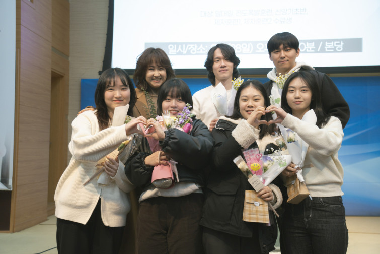 YTo1Nzp7czo4OiJGaWxlTmFtZSI7czo0MDoiNTU0NmI0MGUtYTFhNy00OWNhLWI2N2UtYmQ3MjkyYjA1Y2IyLmpwZyI7czoxMjoiRmlsZURhdGVUaW1lIjtpOjE3MDcyMTg1ODE7czo4OiJGaWxlU2l6ZSI7aToxMzM0ODUzO3M6ODoiRmlsZVR5cGUiO2k6MjtzOjg6Ik1pbWVUeXBlIjtzOjEwOiJpbWFnZS9qcGVnIjtzOjEzOiJTZWN0aW9uc0ZvdW5kIjtzOjMwOiJBTllfVEFHLCBJRkQwLCBUSFVNQk5BSUwsIEVYSUYiO3M6ODoiQ09NUFVURUQiO2E6MTA6e3M6NDoiaHRtbCI7czoyNjoid2lkdGg9IjIxMDIiIGhlaWdodD0iMTQwMiIiO3M6NjoiSGVpZ2h0IjtpOjE0MDI7czo1OiJXaWR0aCI7aToyMTAyO3M6NzoiSXNDb2xvciI7aToxO3M6MTc6IkJ5dGVPcmRlck1vdG9yb2xhIjtpOjA7czo4OiJDQ0RXaWR0aCI7czo0OiIxMG1tIjtzOjE1OiJBcGVydHVyZUZOdW1iZXIiO3M6NToiZi80LjAiO3M6OToiQ29weXJpZ2h0IjtzOjQ6IllBQkMiO3M6MTg6IlRodW1ibmFpbC5GaWxlVHlwZSI7aToyO3M6MTg6IlRodW1ibmFpbC5NaW1lVHlwZSI7czoxMDoiaW1hZ2UvanBlZyI7fXM6NDoiTWFrZSI7czo0OiJTT05ZIjtzOjU6Ik1vZGVsIjtzOjg6IklMQ0UtN000IjtzOjExOiJYUmVzb2x1dGlvbiI7czo1OiIyNDAvMSI7czoxMToiWVJlc29sdXRpb24iO3M6NToiMjQwLzEiO3M6MTQ6IlJlc29sdXRpb25Vbml0IjtpOjI7czo4OiJTb2Z0d2FyZSI7czo1MDoiQWRvYmUgUGhvdG9zaG9wIExpZ2h0cm9vbSBDbGFzc2ljIDEzLjEgKE1hY2ludG9zaCkiO3M6ODoiRGF0ZVRpbWUiO3M6MTk6IjIwMjQ6MDE6MzAgMTQ6MjU6NDIiO3M6NjoiQXJ0aXN0IjtzOjc6IllBQkNfU0ciO3M6MTY6IllDYkNyUG9zaXRpb25pbmciO2k6MjtzOjE5OiJSZWZlcmVuY2VCbGFja1doaXRlIjthOjY6e2k6MDtzOjM6IjAvMSI7aToxO3M6NToiMjU1LzEiO2k6MjtzOjU6IjEyOC8xIjtpOjM7czo1OiIyNTUvMSI7aTo0O3M6NToiMTI4LzEiO2k6NTtzOjU6IjI1NS8xIjt9czo5OiJDb3B5cmlnaHQiO3M6NDoiWUFCQyI7czoxNjoiRXhpZl9JRkRfUG9pbnRlciI7aTozMjQ7czo5OiJUSFVNQk5BSUwiO2E6Njp7czoxMToiQ29tcHJlc3Npb24iO2k6NjtzOjExOiJYUmVzb2x1dGlvbiI7czo1OiIyNDAvMSI7czoxMToiWVJlc29sdXRpb24iO3M6NToiMjQwLzEiO3M6MTQ6IlJlc29sdXRpb25Vbml0IjtpOjI7czoyMToiSlBFR0ludGVyY2hhbmdlRm9ybWF0IjtpOjk5NjtzOjI3OiJKUEVHSW50ZXJjaGFuZ2VGb3JtYXRMZW5ndGgiO2k6MTU2NzM7fXM6MTI6IkV4cG9zdXJlVGltZSI7czo1OiIxLzEwMCI7czo3OiJGTnVtYmVyIjtzOjM6IjQvMSI7czoxNToiRXhwb3N1cmVQcm9ncmFtIjtpOjE7czoxNToiSVNPU3BlZWRSYXRpbmdzIjtpOjIwMDtzOjExOiJFeGlmVmVyc2lvbiI7czo0OiIwMjIxIjtzOjE2OiJEYXRlVGltZU9yaWdpbmFsIjtzOjE5OiIyMDI0OjAxOjI4IDE2OjEzOjIyIjtzOjE3OiJEYXRlVGltZURpZ2l0aXplZCI7czoxOToiMjAyNDowMToyOCAxNjoxMzoyMiI7czoyMzoiQ29tcG9uZW50c0NvbmZpZ3VyYXRpb24iO3M6NDoiAQIDACI7czoxNzoiU2h1dHRlclNwZWVkVmFsdWUiO3M6MTU6IjY2NDM4NTYvMTAwMDAwMCI7czoxMzoiQXBlcnR1cmVWYWx1ZSI7czozOiI0LzEiO3M6MTU6IkJyaWdodG5lc3NWYWx1ZSI7czo5OiI5MDU0LzI1NjAiO3M6MTc6IkV4cG9zdXJlQmlhc1ZhbHVlIjtzOjQ6IjAvMTAiO3M6MTY6Ik1heEFwZXJ0dXJlVmFsdWUiO3M6ODoiMTAyNC8yNTYiO3M6MTI6Ik1ldGVyaW5nTW9kZSI7aTo1O3M6MTE6IkxpZ2h0U291cmNlIjtpOjA7czo1OiJGbGFzaCI7aToxNjtzOjExOiJGb2NhbExlbmd0aCI7czo2OiI0MjAvMTAiO3M6MTg6IlN1YlNlY1RpbWVPcmlnaW5hbCI7czozOiIwMzMiO3M6MTk6IlN1YlNlY1RpbWVEaWdpdGl6ZWQiO3M6MzoiMDMzIjtzOjE1OiJGbGFzaFBpeFZlcnNpb24iO3M6NDoiMDEwMCI7czoxMDoiQ29sb3JTcGFjZSI7aTo2NTUzNTtzOjE0OiJFeGlmSW1hZ2VXaWR0aCI7aToyMTAyO3M6MTU6IkV4aWZJbWFnZUxlbmd0aCI7aToxNDAyO3M6MjE6IkZvY2FsUGxhbmVYUmVzb2x1dGlvbiI7czoxNDoiNjQ0NDkzMzkvMzI3NjgiO3M6MjE6IkZvY2FsUGxhbmVZUmVzb2x1dGlvbiI7czoxNDoiNjQ0NDkzMzkvMzI3NjgiO3M6MjQ6IkZvY2FsUGxhbmVSZXNvbHV0aW9uVW5pdCI7aTozO3M6MTA6IkZpbGVTb3VyY2UiO3M6MToiAyI7czo5OiJTY2VuZVR5cGUiO3M6MToiASI7czoxNDoiQ3VzdG9tUmVuZGVyZWQiO2k6MDtzOjEyOiJFeHBvc3VyZU1vZGUiO2k6MTtzOjEyOiJXaGl0ZUJhbGFuY2UiO2k6MTtzOjE2OiJEaWdpdGFsWm9vbVJhdGlvIjtzOjU6IjE2LzE2IjtzOjIxOiJGb2NhbExlbmd0aEluMzVtbUZpbG0iO2k6NDI7czoxNjoiU2NlbmVDYXB0dXJlVHlwZSI7aTowO3M6ODoiQ29udHJhc3QiO2k6MDtzOjEwOiJTYXR1cmF0aW9uIjtpOjA7czo5OiJTaGFycG5lc3MiO2k6MDt9