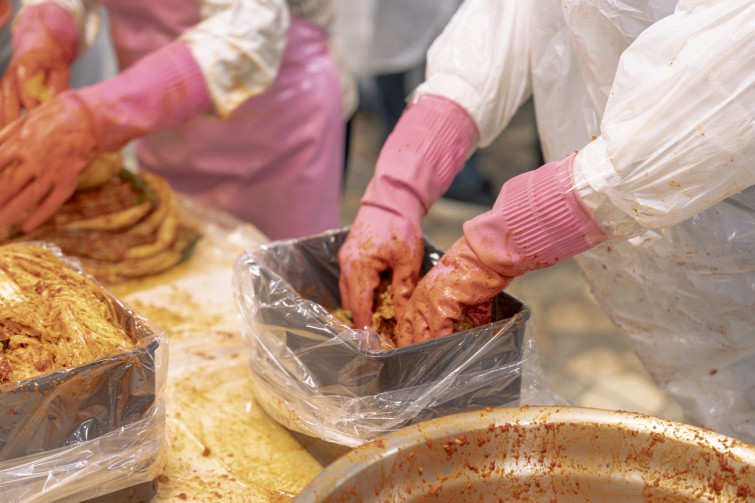 YTo1ODp7czo4OiJGaWxlTmFtZSI7czo0MDoiNTYxM2I4ZjAtNzAxZS00YzQwLWFiODQtZTJkZGQwOTljOTFjLmpwZyI7czoxMjoiRmlsZURhdGVUaW1lIjtpOjE3NjQ4MzQ2MTc7czo4OiJGaWxlU2l6ZSI7aToxMjU2MTcwO3M6ODoiRmlsZVR5cGUiO2k6MjtzOjg6Ik1pbWVUeXBlIjtzOjEwOiJpbWFnZS9qcGVnIjtzOjEzOiJTZWN0aW9uc0ZvdW5kIjtzOjMwOiJBTllfVEFHLCBJRkQwLCBUSFVNQk5BSUwsIEVYSUYiO3M6ODoiQ09NUFVURUQiO2E6OTp7czo0OiJodG1sIjtzOjI2OiJ3aWR0aD0iMTcxNCIgaGVpZ2h0PSIxMTQzIiI7czo2OiJIZWlnaHQiO2k6MTE0MztzOjU6IldpZHRoIjtpOjE3MTQ7czo3OiJJc0NvbG9yIjtpOjE7czoxNzoiQnl0ZU9yZGVyTW90b3JvbGEiO2k6MDtzOjE1OiJBcGVydHVyZUZOdW1iZXIiO3M6NToiZi8zLjIiO3M6OToiQ29weXJpZ2h0IjtzOjQ6IllBQkMiO3M6MTg6IlRodW1ibmFpbC5GaWxlVHlwZSI7aToyO3M6MTg6IlRodW1ibmFpbC5NaW1lVHlwZSI7czoxMDoiaW1hZ2UvanBlZyI7fXM6NDoiTWFrZSI7czo0OiJTT05ZIjtzOjU6Ik1vZGVsIjtzOjg6IklMQ0UtN000IjtzOjExOiJYUmVzb2x1dGlvbiI7czo1OiIyNDAvMSI7czoxMToiWVJlc29sdXRpb24iO3M6NToiMjQwLzEiO3M6MTQ6IlJlc29sdXRpb25Vbml0IjtpOjI7czo4OiJTb2Z0d2FyZSI7czo1MjoiQWRvYmUgUGhvdG9zaG9wIExpZ2h0cm9vbSBDbGFzc2ljIDE1LjAuMSAoTWFjaW50b3NoKSI7czo4OiJEYXRlVGltZSI7czoxOToiMjAyNToxMjowNCAxNTo0Njo1MiI7czo2OiJBcnRpc3QiO3M6NzoiWUFCQ19TRyI7czo5OiJDb3B5cmlnaHQiO3M6NDoiWUFCQyI7czoxNjoiRXhpZl9JRkRfUG9pbnRlciI7aToyNTQ7czo5OiJUSFVNQk5BSUwiO2E6Njp7czoxMToiQ29tcHJlc3Npb24iO2k6NjtzOjExOiJYUmVzb2x1dGlvbiI7czo0OiI3Mi8xIjtzOjExOiJZUmVzb2x1dGlvbiI7czo0OiI3Mi8xIjtzOjE0OiJSZXNvbHV0aW9uVW5pdCI7aToyO3M6MjE6IkpQRUdJbnRlcmNoYW5nZUZvcm1hdCI7aToxMDQwO3M6Mjc6IkpQRUdJbnRlcmNoYW5nZUZvcm1hdExlbmd0aCI7aToxNjEwMjt9czoxMjoiRXhwb3N1cmVUaW1lIjtzOjU6IjEvMTAwIjtzOjc6IkZOdW1iZXIiO3M6NToiMzIvMTAiO3M6MTU6IkV4cG9zdXJlUHJvZ3JhbSI7aToxO3M6MTU6IklTT1NwZWVkUmF0aW5ncyI7aToxNjA7czoxOToiVW5kZWZpbmVkVGFnOjB4ODgzMCI7aToyO3M6MTk6IlVuZGVmaW5lZFRhZzoweDg4MzIiO2k6MTYwO3M6MTE6IkV4aWZWZXJzaW9uIjtzOjQ6IjAyMzIiO3M6MTY6IkRhdGVUaW1lT3JpZ2luYWwiO3M6MTk6IjIwMjU6MTI6MDQgMTA6MTU6MzAiO3M6MTc6IkRhdGVUaW1lRGlnaXRpemVkIjtzOjE5OiIyMDI1OjEyOjA0IDEwOjE1OjMwIjtzOjE5OiJVbmRlZmluZWRUYWc6MHg5MDEwIjtzOjY6IiswOTowMCI7czoxOToiVW5kZWZpbmVkVGFnOjB4OTAxMSI7czo2OiIrMDk6MDAiO3M6MTk6IlVuZGVmaW5lZFRhZzoweDkwMTIiO3M6NjoiKzA5OjAwIjtzOjE3OiJTaHV0dGVyU3BlZWRWYWx1ZSI7czoxNToiNjY0Mzg1Ni8xMDAwMDAwIjtzOjEzOiJBcGVydHVyZVZhbHVlIjtzOjE1OiIzMzU2MTQ0LzEwMDAwMDAiO3M6MTU6IkJyaWdodG5lc3NWYWx1ZSI7czo5OiI4MTQ0LzI1NjAiO3M6MTc6IkV4cG9zdXJlQmlhc1ZhbHVlIjtzOjQ6IjAvMTAiO3M6MTY6Ik1heEFwZXJ0dXJlVmFsdWUiO3M6NzoiNzYwLzI1NiI7czoxMjoiTWV0ZXJpbmdNb2RlIjtpOjU7czoxMToiTGlnaHRTb3VyY2UiO2k6MDtzOjU6IkZsYXNoIjtpOjEzO3M6MTE6IkZvY2FsTGVuZ3RoIjtzOjY6IjcwMC8xMCI7czoxODoiU3ViU2VjVGltZU9yaWdpbmFsIjtzOjM6IjYyNiI7czoxOToiU3ViU2VjVGltZURpZ2l0aXplZCI7czozOiI2MjYiO3M6MTA6IkNvbG9yU3BhY2UiO2k6NjU1MzU7czoyMToiRm9jYWxQbGFuZVhSZXNvbHV0aW9uIjtzOjE0OiI2NDQ0OTMzOS8zMjc2OCI7czoyMToiRm9jYWxQbGFuZVlSZXNvbHV0aW9uIjtzOjE0OiI2NDQ0OTMzOS8zMjc2OCI7czoyNDoiRm9jYWxQbGFuZVJlc29sdXRpb25Vbml0IjtpOjM7czoxMDoiRmlsZVNvdXJjZSI7czoxOiIDIjtzOjk6IlNjZW5lVHlwZSI7czoxOiIBIjtzOjE0OiJDdXN0b21SZW5kZXJlZCI7aTowO3M6MTI6IkV4cG9zdXJlTW9kZSI7aToxO3M6MTI6IldoaXRlQmFsYW5jZSI7aToxO3M6MTY6IkRpZ2l0YWxab29tUmF0aW8iO3M6NToiMTYvMTYiO3M6MjE6IkZvY2FsTGVuZ3RoSW4zNW1tRmlsbSI7aTo3MDtzOjE2OiJTY2VuZUNhcHR1cmVUeXBlIjtpOjA7czo4OiJDb250cmFzdCI7aTowO3M6MTA6IlNhdHVyYXRpb24iO2k6MDtzOjk6IlNoYXJwbmVzcyI7aTowO3M6MTk6IlVuZGVmaW5lZFRhZzoweEE0MzIiO2E6NDp7aTowO3M6NjoiMjQwLzEwIjtpOjE7czo2OiI3MDAvMTAiO2k6MjtzOjU6IjI4LzEwIjtpOjM7czo1OiIyOC8xMCI7fXM6MTk6IlVuZGVmaW5lZFRhZzoweEE0MzQiO3M6MjE6IkZFIDI0LTcwbW0gRjIuOCBHTSBJSSI7fQ==