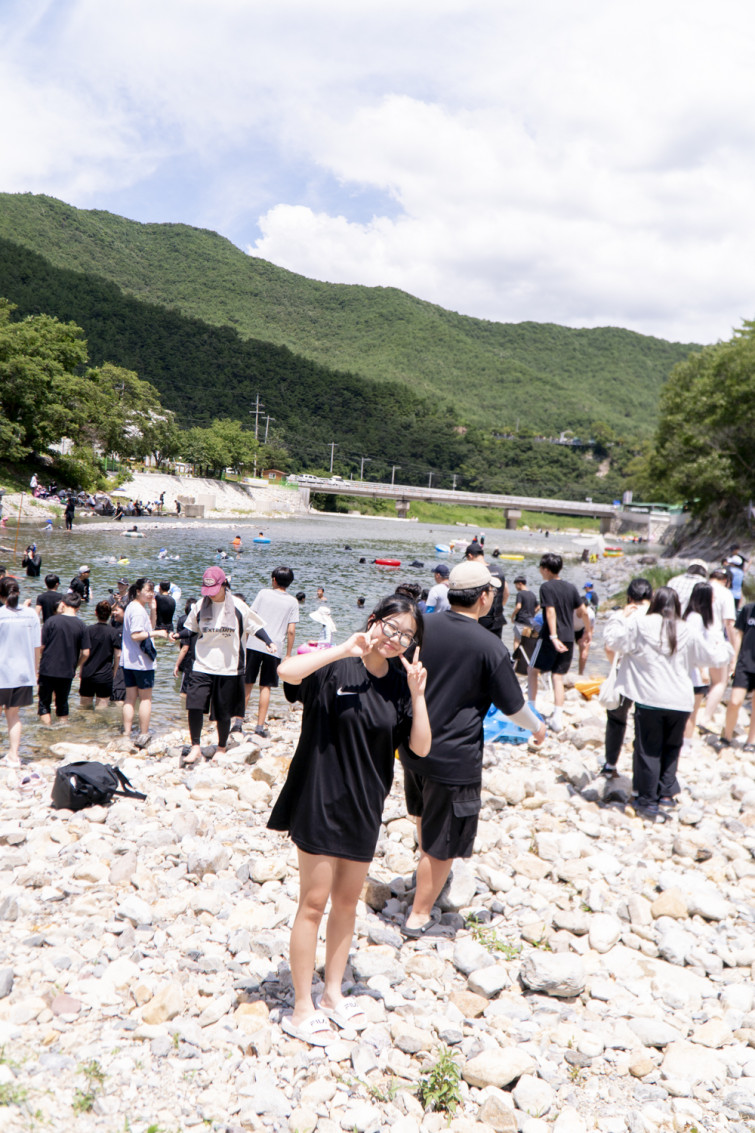 YTo1NDp7czo4OiJGaWxlTmFtZSI7czo0MDoiNTg2MWE2YTctZTFhMi00OTk1LTljM2ItM2JkMmYwYTY3OTVlLmpwZyI7czoxMjoiRmlsZURhdGVUaW1lIjtpOjE3NTM3NjYwODI7czo4OiJGaWxlU2l6ZSI7aToxMzQzMDAzO3M6ODoiRmlsZVR5cGUiO2k6MjtzOjg6Ik1pbWVUeXBlIjtzOjEwOiJpbWFnZS9qcGVnIjtzOjEzOiJTZWN0aW9uc0ZvdW5kIjtzOjMwOiJBTllfVEFHLCBJRkQwLCBUSFVNQk5BSUwsIEVYSUYiO3M6ODoiQ09NUFVURUQiO2E6ODp7czo0OiJodG1sIjtzOjI2OiJ3aWR0aD0iMTAwMCIgaGVpZ2h0PSIxNTAwIiI7czo2OiJIZWlnaHQiO2k6MTUwMDtzOjU6IldpZHRoIjtpOjEwMDA7czo3OiJJc0NvbG9yIjtpOjE7czoxNzoiQnl0ZU9yZGVyTW90b3JvbGEiO2k6MDtzOjE1OiJBcGVydHVyZUZOdW1iZXIiO3M6NToiZi80LjAiO3M6MTg6IlRodW1ibmFpbC5GaWxlVHlwZSI7aToyO3M6MTg6IlRodW1ibmFpbC5NaW1lVHlwZSI7czoxMDoiaW1hZ2UvanBlZyI7fXM6NDoiTWFrZSI7czo0OiJTT05ZIjtzOjU6Ik1vZGVsIjtzOjk6IklMQ0UtNjUwMCI7czoxMToiWFJlc29sdXRpb24iO3M6NToiMjQwLzEiO3M6MTE6IllSZXNvbHV0aW9uIjtzOjU6IjI0MC8xIjtzOjE0OiJSZXNvbHV0aW9uVW5pdCI7aToyO3M6ODoiU29mdHdhcmUiO3M6NTA6IkFkb2JlIFBob3Rvc2hvcCBMaWdodHJvb20gQ2xhc3NpYyAxNC40IChNYWNpbnRvc2gpIjtzOjg6IkRhdGVUaW1lIjtzOjE5OiIyMDI1OjA3OjI5IDE0OjE0OjE3IjtzOjE2OiJFeGlmX0lGRF9Qb2ludGVyIjtpOjIxNDtzOjk6IlRIVU1CTkFJTCI7YTo2OntzOjExOiJDb21wcmVzc2lvbiI7aTo2O3M6MTE6IlhSZXNvbHV0aW9uIjtzOjQ6IjcyLzEiO3M6MTE6IllSZXNvbHV0aW9uIjtzOjQ6IjcyLzEiO3M6MTQ6IlJlc29sdXRpb25Vbml0IjtpOjI7czoyMToiSlBFR0ludGVyY2hhbmdlRm9ybWF0IjtpOjk3ODtzOjI3OiJKUEVHSW50ZXJjaGFuZ2VGb3JtYXRMZW5ndGgiO2k6MTgwOTk7fXM6MTI6IkV4cG9zdXJlVGltZSI7czo2OiIxLzEyNTAiO3M6NzoiRk51bWJlciI7czozOiI0LzEiO3M6MTU6IkV4cG9zdXJlUHJvZ3JhbSI7aToxO3M6MTU6IklTT1NwZWVkUmF0aW5ncyI7aToxMDA7czoxOToiVW5kZWZpbmVkVGFnOjB4ODgzMCI7aToyO3M6MTk6IlVuZGVmaW5lZFRhZzoweDg4MzIiO2k6MTAwO3M6MTE6IkV4aWZWZXJzaW9uIjtzOjQ6IjAyMzEiO3M6MTY6IkRhdGVUaW1lT3JpZ2luYWwiO3M6MTk6IjIwMjU6MDc6MjYgMTE6Mzc6NDUiO3M6MTc6IkRhdGVUaW1lRGlnaXRpemVkIjtzOjE5OiIyMDI1OjA3OjI2IDExOjM3OjQ1IjtzOjE5OiJVbmRlZmluZWRUYWc6MHg5MDEwIjtzOjY6IiswOTowMCI7czoxOToiVW5kZWZpbmVkVGFnOjB4OTAxMSI7czo2OiIrMTA6MDAiO3M6MTk6IlVuZGVmaW5lZFRhZzoweDkwMTIiO3M6NjoiKzEwOjAwIjtzOjE3OiJTaHV0dGVyU3BlZWRWYWx1ZSI7czoxNjoiMTAyODc3MTIvMTAwMDAwMCI7czoxMzoiQXBlcnR1cmVWYWx1ZSI7czozOiI0LzEiO3M6MTU6IkJyaWdodG5lc3NWYWx1ZSI7czoxMDoiMjcxMzQvMjU2MCI7czoxNzoiRXhwb3N1cmVCaWFzVmFsdWUiO3M6NDoiMC8xMCI7czoxNjoiTWF4QXBlcnR1cmVWYWx1ZSI7czo4OiIxMDI0LzI1NiI7czoxMjoiTWV0ZXJpbmdNb2RlIjtpOjU7czoxMToiTGlnaHRTb3VyY2UiO2k6MDtzOjU6IkZsYXNoIjtpOjE2O3M6MTE6IkZvY2FsTGVuZ3RoIjtzOjY6IjIxMC8xMCI7czoxMDoiQ29sb3JTcGFjZSI7aTo2NTUzNTtzOjIxOiJGb2NhbFBsYW5lWFJlc29sdXRpb24iO3M6MTQ6IjgzNjYyOTc5LzMyNzY4IjtzOjIxOiJGb2NhbFBsYW5lWVJlc29sdXRpb24iO3M6MTQ6IjgzNjYyOTc5LzMyNzY4IjtzOjI0OiJGb2NhbFBsYW5lUmVzb2x1dGlvblVuaXQiO2k6MztzOjEwOiJGaWxlU291cmNlIjtzOjE6IgMiO3M6OToiU2NlbmVUeXBlIjtzOjE6IgEiO3M6MTQ6IkN1c3RvbVJlbmRlcmVkIjtpOjA7czoxMjoiRXhwb3N1cmVNb2RlIjtpOjE7czoxMjoiV2hpdGVCYWxhbmNlIjtpOjA7czoxNjoiRGlnaXRhbFpvb21SYXRpbyI7czo1OiIxNi8xNiI7czoyMToiRm9jYWxMZW5ndGhJbjM1bW1GaWxtIjtpOjMxO3M6MTY6IlNjZW5lQ2FwdHVyZVR5cGUiO2k6MDtzOjg6IkNvbnRyYXN0IjtpOjA7czoxMDoiU2F0dXJhdGlvbiI7aTowO3M6OToiU2hhcnBuZXNzIjtpOjA7czoxOToiVW5kZWZpbmVkVGFnOjB4QTQzMiI7YTo0OntpOjA7czo2OiIxODAvMTAiO2k6MTtzOjc6IjEwNTAvMTAiO2k6MjtzOjU6IjQwLzEwIjtpOjM7czo1OiI0MC8xMCI7fXM6MTk6IlVuZGVmaW5lZFRhZzoweEE0MzQiO3M6MjI6IkUgUFogMTgtMTA1bW0gRjQgRyBPU1MiO30=