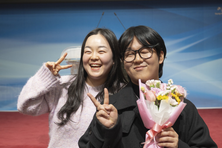 YTo1ODp7czo4OiJGaWxlTmFtZSI7czo0MDoiNThmZjE3NTEtMjI0Ni00YzU2LTk2MDktMWE3ZjI5MjgyMTVhLmpwZyI7czoxMjoiRmlsZURhdGVUaW1lIjtpOjE3Njk1NzgyMTc7czo4OiJGaWxlU2l6ZSI7aTo0NTgyNDc7czo4OiJGaWxlVHlwZSI7aToyO3M6ODoiTWltZVR5cGUiO3M6MTA6ImltYWdlL2pwZWciO3M6MTM6IlNlY3Rpb25zRm91bmQiO3M6MzA6IkFOWV9UQUcsIElGRDAsIFRIVU1CTkFJTCwgRVhJRiI7czo4OiJDT01QVVRFRCI7YTo5OntzOjQ6Imh0bWwiO3M6MjU6IndpZHRoPSIxMDA3IiBoZWlnaHQ9IjY3MSIiO3M6NjoiSGVpZ2h0IjtpOjY3MTtzOjU6IldpZHRoIjtpOjEwMDc7czo3OiJJc0NvbG9yIjtpOjE7czoxNzoiQnl0ZU9yZGVyTW90b3JvbGEiO2k6MDtzOjE1OiJBcGVydHVyZUZOdW1iZXIiO3M6NToiZi8zLjIiO3M6OToiQ29weXJpZ2h0IjtzOjQ6IllBQkMiO3M6MTg6IlRodW1ibmFpbC5GaWxlVHlwZSI7aToyO3M6MTg6IlRodW1ibmFpbC5NaW1lVHlwZSI7czoxMDoiaW1hZ2UvanBlZyI7fXM6NDoiTWFrZSI7czo0OiJTT05ZIjtzOjU6Ik1vZGVsIjtzOjg6IklMQ0UtN000IjtzOjExOiJYUmVzb2x1dGlvbiI7czo1OiIyNDAvMSI7czoxMToiWVJlc29sdXRpb24iO3M6NToiMjQwLzEiO3M6MTQ6IlJlc29sdXRpb25Vbml0IjtpOjI7czo4OiJTb2Z0d2FyZSI7czo1MjoiQWRvYmUgUGhvdG9zaG9wIExpZ2h0cm9vbSBDbGFzc2ljIDE1LjEuMSAoTWFjaW50b3NoKSI7czo4OiJEYXRlVGltZSI7czoxOToiMjAyNjowMToyOCAxNDoyODo0OSI7czo2OiJBcnRpc3QiO3M6NzoiWUFCQ19TRyI7czo5OiJDb3B5cmlnaHQiO3M6NDoiWUFCQyI7czoxNjoiRXhpZl9JRkRfUG9pbnRlciI7aToyNTQ7czo5OiJUSFVNQk5BSUwiO2E6Njp7czoxMToiQ29tcHJlc3Npb24iO2k6NjtzOjExOiJYUmVzb2x1dGlvbiI7czo0OiI3Mi8xIjtzOjExOiJZUmVzb2x1dGlvbiI7czo0OiI3Mi8xIjtzOjE0OiJSZXNvbHV0aW9uVW5pdCI7aToyO3M6MjE6IkpQRUdJbnRlcmNoYW5nZUZvcm1hdCI7aToxMDQwO3M6Mjc6IkpQRUdJbnRlcmNoYW5nZUZvcm1hdExlbmd0aCI7aToxMzY0NDt9czoxMjoiRXhwb3N1cmVUaW1lIjtzOjU6IjEvMTAwIjtzOjc6IkZOdW1iZXIiO3M6NToiMzIvMTAiO3M6MTU6IkV4cG9zdXJlUHJvZ3JhbSI7aToxO3M6MTU6IklTT1NwZWVkUmF0aW5ncyI7aTo2NDtzOjE5OiJVbmRlZmluZWRUYWc6MHg4ODMwIjtpOjI7czoxOToiVW5kZWZpbmVkVGFnOjB4ODgzMiI7aTo2NDtzOjExOiJFeGlmVmVyc2lvbiI7czo0OiIwMjMyIjtzOjE2OiJEYXRlVGltZU9yaWdpbmFsIjtzOjE5OiIyMDI2OjAxOjI1IDE2OjM4OjUwIjtzOjE3OiJEYXRlVGltZURpZ2l0aXplZCI7czoxOToiMjAyNjowMToyNSAxNjozODo1MCI7czoxOToiVW5kZWZpbmVkVGFnOjB4OTAxMCI7czo2OiIrMDk6MDAiO3M6MTk6IlVuZGVmaW5lZFRhZzoweDkwMTEiO3M6NjoiKzA5OjAwIjtzOjE5OiJVbmRlZmluZWRUYWc6MHg5MDEyIjtzOjY6IiswOTowMCI7czoxNzoiU2h1dHRlclNwZWVkVmFsdWUiO3M6MTU6IjY2NDM4NTYvMTAwMDAwMCI7czoxMzoiQXBlcnR1cmVWYWx1ZSI7czoxNToiMzM1NjE0NC8xMDAwMDAwIjtzOjE1OiJCcmlnaHRuZXNzVmFsdWUiO3M6OToiNzk1NC8yNTYwIjtzOjE3OiJFeHBvc3VyZUJpYXNWYWx1ZSI7czo0OiIwLzEwIjtzOjE2OiJNYXhBcGVydHVyZVZhbHVlIjtzOjc6Ijc2MC8yNTYiO3M6MTI6Ik1ldGVyaW5nTW9kZSI7aTo1O3M6MTE6IkxpZ2h0U291cmNlIjtpOjA7czo1OiJGbGFzaCI7aToxMztzOjExOiJGb2NhbExlbmd0aCI7czo2OiIzMzAvMTAiO3M6MTg6IlN1YlNlY1RpbWVPcmlnaW5hbCI7czozOiI0OTciO3M6MTk6IlN1YlNlY1RpbWVEaWdpdGl6ZWQiO3M6MzoiNDk3IjtzOjEwOiJDb2xvclNwYWNlIjtpOjY1NTM1O3M6MjE6IkZvY2FsUGxhbmVYUmVzb2x1dGlvbiI7czoxNDoiNjQ0NDkzMzkvMzI3NjgiO3M6MjE6IkZvY2FsUGxhbmVZUmVzb2x1dGlvbiI7czoxNDoiNjQ0NDkzMzkvMzI3NjgiO3M6MjQ6IkZvY2FsUGxhbmVSZXNvbHV0aW9uVW5pdCI7aTozO3M6MTA6IkZpbGVTb3VyY2UiO3M6MToiAyI7czo5OiJTY2VuZVR5cGUiO3M6MToiASI7czoxNDoiQ3VzdG9tUmVuZGVyZWQiO2k6MDtzOjEyOiJFeHBvc3VyZU1vZGUiO2k6MTtzOjEyOiJXaGl0ZUJhbGFuY2UiO2k6MDtzOjE2OiJEaWdpdGFsWm9vbVJhdGlvIjtzOjU6IjE2LzE2IjtzOjIxOiJGb2NhbExlbmd0aEluMzVtbUZpbG0iO2k6NDk7czoxNjoiU2NlbmVDYXB0dXJlVHlwZSI7aTowO3M6ODoiQ29udHJhc3QiO2k6MTtzOjEwOiJTYXR1cmF0aW9uIjtpOjE7czo5OiJTaGFycG5lc3MiO2k6MDtzOjE5OiJVbmRlZmluZWRUYWc6MHhBNDMyIjthOjQ6e2k6MDtzOjY6IjI0MC8xMCI7aToxO3M6NjoiNzAwLzEwIjtpOjI7czo1OiIyOC8xMCI7aTozO3M6NToiMjgvMTAiO31zOjE5OiJVbmRlZmluZWRUYWc6MHhBNDM0IjtzOjIxOiJGRSAyNC03MG1tIEYyLjggR00gSUkiO30=