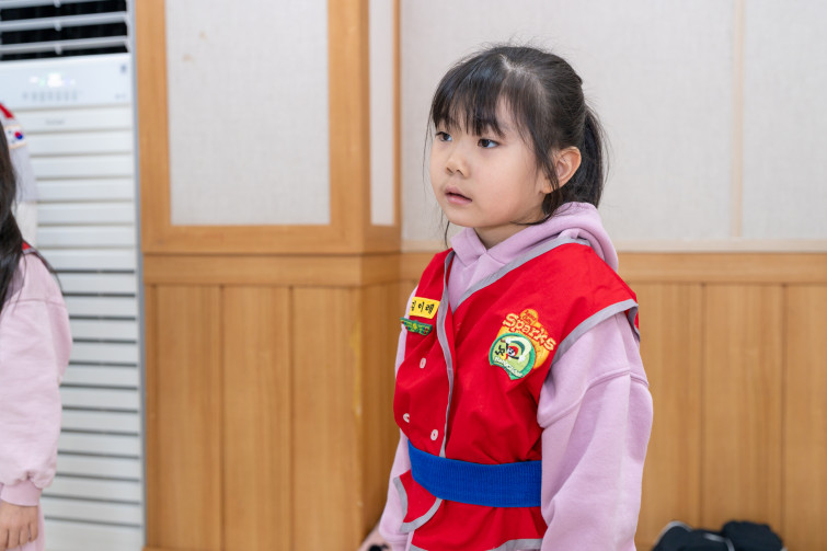 YTo1ODp7czo4OiJGaWxlTmFtZSI7czo0MDoiNTlmZmQxZWYtNjRjZC00OWQwLWE1ZTAtZTA2ODJlZTM4NzRhLmpwZyI7czoxMjoiRmlsZURhdGVUaW1lIjtpOjE3NzM3MjI2NDU7czo4OiJGaWxlU2l6ZSI7aToxOTgxNjIwO3M6ODoiRmlsZVR5cGUiO2k6MjtzOjg6Ik1pbWVUeXBlIjtzOjEwOiJpbWFnZS9qcGVnIjtzOjEzOiJTZWN0aW9uc0ZvdW5kIjtzOjMwOiJBTllfVEFHLCBJRkQwLCBUSFVNQk5BSUwsIEVYSUYiO3M6ODoiQ09NUFVURUQiO2E6OTp7czo0OiJodG1sIjtzOjI2OiJ3aWR0aD0iMjQ1MyIgaGVpZ2h0PSIxNjM1IiI7czo2OiJIZWlnaHQiO2k6MTYzNTtzOjU6IldpZHRoIjtpOjI0NTM7czo3OiJJc0NvbG9yIjtpOjE7czoxNzoiQnl0ZU9yZGVyTW90b3JvbGEiO2k6MDtzOjE1OiJBcGVydHVyZUZOdW1iZXIiO3M6NToiZi8yLjgiO3M6OToiQ29weXJpZ2h0IjtzOjQ6IllBQkMiO3M6MTg6IlRodW1ibmFpbC5GaWxlVHlwZSI7aToyO3M6MTg6IlRodW1ibmFpbC5NaW1lVHlwZSI7czoxMDoiaW1hZ2UvanBlZyI7fXM6NDoiTWFrZSI7czo0OiJTT05ZIjtzOjU6Ik1vZGVsIjtzOjg6IklMQ0UtN000IjtzOjExOiJYUmVzb2x1dGlvbiI7czo1OiIyNDAvMSI7czoxMToiWVJlc29sdXRpb24iO3M6NToiMjQwLzEiO3M6MTQ6IlJlc29sdXRpb25Vbml0IjtpOjI7czo4OiJTb2Z0d2FyZSI7czo1MDoiQWRvYmUgUGhvdG9zaG9wIExpZ2h0cm9vbSBDbGFzc2ljIDE1LjIgKE1hY2ludG9zaCkiO3M6ODoiRGF0ZVRpbWUiO3M6MTk6IjIwMjY6MDM6MTcgMTE6MDc6MjgiO3M6NjoiQXJ0aXN0IjtzOjc6IllBQkNfU0ciO3M6OToiQ29weXJpZ2h0IjtzOjQ6IllBQkMiO3M6MTY6IkV4aWZfSUZEX1BvaW50ZXIiO2k6MjUyO3M6OToiVEhVTUJOQUlMIjthOjY6e3M6MTE6IkNvbXByZXNzaW9uIjtpOjY7czoxMToiWFJlc29sdXRpb24iO3M6NDoiNzIvMSI7czoxMToiWVJlc29sdXRpb24iO3M6NDoiNzIvMSI7czoxNDoiUmVzb2x1dGlvblVuaXQiO2k6MjtzOjIxOiJKUEVHSW50ZXJjaGFuZ2VGb3JtYXQiO2k6MTAzODtzOjI3OiJKUEVHSW50ZXJjaGFuZ2VGb3JtYXRMZW5ndGgiO2k6MTE5NDM7fXM6MTI6IkV4cG9zdXJlVGltZSI7czo1OiIxLzE2MCI7czo3OiJGTnVtYmVyIjtzOjU6IjI4LzEwIjtzOjE1OiJFeHBvc3VyZVByb2dyYW0iO2k6MTtzOjE1OiJJU09TcGVlZFJhdGluZ3MiO2k6MjUwO3M6MTk6IlVuZGVmaW5lZFRhZzoweDg4MzAiO2k6MjtzOjE5OiJVbmRlZmluZWRUYWc6MHg4ODMyIjtpOjI1MDtzOjExOiJFeGlmVmVyc2lvbiI7czo0OiIwMjMyIjtzOjE2OiJEYXRlVGltZU9yaWdpbmFsIjtzOjE5OiIyMDI2OjAzOjE0IDEwOjI4OjA3IjtzOjE3OiJEYXRlVGltZURpZ2l0aXplZCI7czoxOToiMjAyNjowMzoxNCAxMDoyODowNyI7czoxOToiVW5kZWZpbmVkVGFnOjB4OTAxMCI7czo2OiIrMDk6MDAiO3M6MTk6IlVuZGVmaW5lZFRhZzoweDkwMTEiO3M6NjoiKzA5OjAwIjtzOjE5OiJVbmRlZmluZWRUYWc6MHg5MDEyIjtzOjY6IiswOTowMCI7czoxNzoiU2h1dHRlclNwZWVkVmFsdWUiO3M6MTU6IjczMjE5MjgvMTAwMDAwMCI7czoxMzoiQXBlcnR1cmVWYWx1ZSI7czoxNToiMjk3MDg1NC8xMDAwMDAwIjtzOjE1OiJCcmlnaHRuZXNzVmFsdWUiO3M6OToiODk4NC8yNTYwIjtzOjE3OiJFeHBvc3VyZUJpYXNWYWx1ZSI7czo0OiIwLzEwIjtzOjE2OiJNYXhBcGVydHVyZVZhbHVlIjtzOjc6Ijc2MC8yNTYiO3M6MTI6Ik1ldGVyaW5nTW9kZSI7aTo1O3M6MTE6IkxpZ2h0U291cmNlIjtpOjA7czo1OiJGbGFzaCI7aToxMztzOjExOiJGb2NhbExlbmd0aCI7czo2OiIzNTAvMTAiO3M6MTg6IlN1YlNlY1RpbWVPcmlnaW5hbCI7czozOiIwNDQiO3M6MTk6IlN1YlNlY1RpbWVEaWdpdGl6ZWQiO3M6MzoiMDQ0IjtzOjEwOiJDb2xvclNwYWNlIjtpOjE7czoyMToiRm9jYWxQbGFuZVhSZXNvbHV0aW9uIjtzOjE0OiI2NDQ0OTMzOS8zMjc2OCI7czoyMToiRm9jYWxQbGFuZVlSZXNvbHV0aW9uIjtzOjE0OiI2NDQ0OTMzOS8zMjc2OCI7czoyNDoiRm9jYWxQbGFuZVJlc29sdXRpb25Vbml0IjtpOjM7czoxMDoiRmlsZVNvdXJjZSI7czoxOiIDIjtzOjk6IlNjZW5lVHlwZSI7czoxOiIBIjtzOjE0OiJDdXN0b21SZW5kZXJlZCI7aTowO3M6MTI6IkV4cG9zdXJlTW9kZSI7aToxO3M6MTI6IldoaXRlQmFsYW5jZSI7aTowO3M6MTY6IkRpZ2l0YWxab29tUmF0aW8iO3M6NToiMTYvMTYiO3M6MjE6IkZvY2FsTGVuZ3RoSW4zNW1tRmlsbSI7aTozNTtzOjE2OiJTY2VuZUNhcHR1cmVUeXBlIjtpOjA7czo4OiJDb250cmFzdCI7aTowO3M6MTA6IlNhdHVyYXRpb24iO2k6MDtzOjk6IlNoYXJwbmVzcyI7aTowO3M6MTk6IlVuZGVmaW5lZFRhZzoweEE0MzIiO2E6NDp7aTowO3M6NjoiMTYwLzEwIjtpOjE7czo2OiIzNTAvMTAiO2k6MjtzOjU6IjI4LzEwIjtpOjM7czo1OiIyOC8xMCI7fXM6MTk6IlVuZGVmaW5lZFRhZzoweEE0MzQiO3M6MjE6IkZFIDE2LTM1bW0gRjIuOCBHTSBJSSI7fQ==