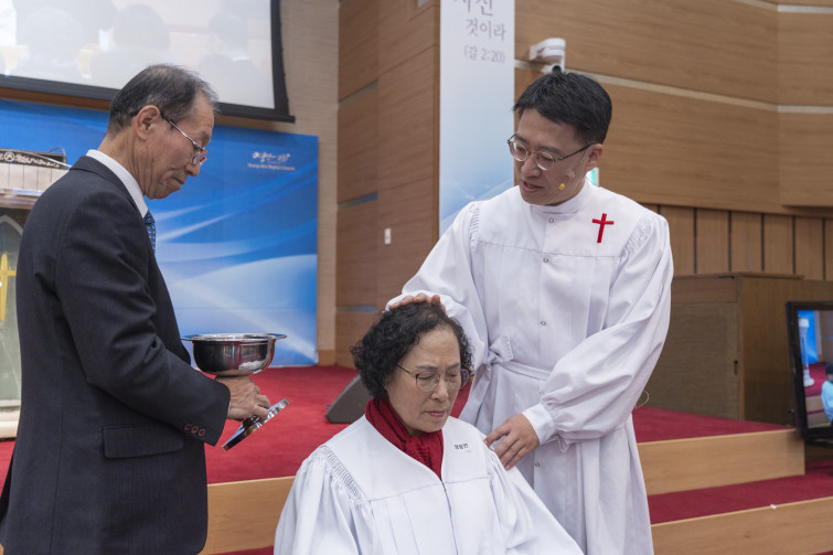 YTo1ODp7czo4OiJGaWxlTmFtZSI7czo0MDoiNWE4NThlYjgtYWY4Yi00OGUyLTg5YmYtYmI3MmUyZGY3ODFkLmpwZyI7czoxMjoiRmlsZURhdGVUaW1lIjtpOjE3MzM3OTU0Njc7czo4OiJGaWxlU2l6ZSI7aToxMTc0NjAwO3M6ODoiRmlsZVR5cGUiO2k6MjtzOjg6Ik1pbWVUeXBlIjtzOjEwOiJpbWFnZS9qcGVnIjtzOjEzOiJTZWN0aW9uc0ZvdW5kIjtzOjMwOiJBTllfVEFHLCBJRkQwLCBUSFVNQk5BSUwsIEVYSUYiO3M6ODoiQ09NUFVURUQiO2E6OTp7czo0OiJodG1sIjtzOjI2OiJ3aWR0aD0iMTc1MiIgaGVpZ2h0PSIxMTY4IiI7czo2OiJIZWlnaHQiO2k6MTE2ODtzOjU6IldpZHRoIjtpOjE3NTI7czo3OiJJc0NvbG9yIjtpOjE7czoxNzoiQnl0ZU9yZGVyTW90b3JvbGEiO2k6MDtzOjE1OiJBcGVydHVyZUZOdW1iZXIiO3M6NToiZi80LjAiO3M6OToiQ29weXJpZ2h0IjtzOjQ6IllBQkMiO3M6MTg6IlRodW1ibmFpbC5GaWxlVHlwZSI7aToyO3M6MTg6IlRodW1ibmFpbC5NaW1lVHlwZSI7czoxMDoiaW1hZ2UvanBlZyI7fXM6NDoiTWFrZSI7czo0OiJTT05ZIjtzOjU6Ik1vZGVsIjtzOjg6IklMQ0UtN000IjtzOjExOiJYUmVzb2x1dGlvbiI7czo1OiIyNDAvMSI7czoxMToiWVJlc29sdXRpb24iO3M6NToiMjQwLzEiO3M6MTQ6IlJlc29sdXRpb25Vbml0IjtpOjI7czo4OiJTb2Z0d2FyZSI7czo1MjoiQWRvYmUgUGhvdG9zaG9wIExpZ2h0cm9vbSBDbGFzc2ljIDE0LjAuMSAoTWFjaW50b3NoKSI7czo4OiJEYXRlVGltZSI7czoxOToiMjAyNDoxMjowOCAxNjoxNzoxNiI7czo2OiJBcnRpc3QiO3M6NzoiWUFCQ19TRyI7czo5OiJDb3B5cmlnaHQiO3M6NDoiWUFCQyI7czoxNjoiRXhpZl9JRkRfUG9pbnRlciI7aToyNTQ7czo5OiJUSFVNQk5BSUwiO2E6Njp7czoxMToiQ29tcHJlc3Npb24iO2k6NjtzOjExOiJYUmVzb2x1dGlvbiI7czo0OiI3Mi8xIjtzOjExOiJZUmVzb2x1dGlvbiI7czo0OiI3Mi8xIjtzOjE0OiJSZXNvbHV0aW9uVW5pdCI7aToyO3M6MjE6IkpQRUdJbnRlcmNoYW5nZUZvcm1hdCI7aToxMDQwO3M6Mjc6IkpQRUdJbnRlcmNoYW5nZUZvcm1hdExlbmd0aCI7aToxMzQ4Mzt9czoxMjoiRXhwb3N1cmVUaW1lIjtzOjU6IjEvMjUwIjtzOjc6IkZOdW1iZXIiO3M6MzoiNC8xIjtzOjE1OiJFeHBvc3VyZVByb2dyYW0iO2k6MTtzOjE1OiJJU09TcGVlZFJhdGluZ3MiO2k6ODAwO3M6MTk6IlVuZGVmaW5lZFRhZzoweDg4MzAiO2k6MjtzOjE5OiJVbmRlZmluZWRUYWc6MHg4ODMyIjtpOjgwMDtzOjExOiJFeGlmVmVyc2lvbiI7czo0OiIwMjMyIjtzOjE2OiJEYXRlVGltZU9yaWdpbmFsIjtzOjE5OiIyMDI0OjEyOjA4IDA5OjU3OjEwIjtzOjE3OiJEYXRlVGltZURpZ2l0aXplZCI7czoxOToiMjAyNDoxMjowOCAwOTo1NzoxMCI7czoxOToiVW5kZWZpbmVkVGFnOjB4OTAxMCI7czo2OiIrMDk6MDAiO3M6MTk6IlVuZGVmaW5lZFRhZzoweDkwMTEiO3M6NjoiKzA5OjAwIjtzOjE5OiJVbmRlZmluZWRUYWc6MHg5MDEyIjtzOjY6IiswOTowMCI7czoxNzoiU2h1dHRlclNwZWVkVmFsdWUiO3M6MTU6Ijc5NjU3ODQvMTAwMDAwMCI7czoxMzoiQXBlcnR1cmVWYWx1ZSI7czozOiI0LzEiO3M6MTU6IkJyaWdodG5lc3NWYWx1ZSI7czo5OiI2NzM0LzI1NjAiO3M6MTc6IkV4cG9zdXJlQmlhc1ZhbHVlIjtzOjQ6IjAvMTAiO3M6MTY6Ik1heEFwZXJ0dXJlVmFsdWUiO3M6ODoiMTAyNC8yNTYiO3M6MTI6Ik1ldGVyaW5nTW9kZSI7aToyNTU7czoxMToiTGlnaHRTb3VyY2UiO2k6MDtzOjU6IkZsYXNoIjtpOjEzO3M6MTE6IkZvY2FsTGVuZ3RoIjtzOjY6IjM0MC8xMCI7czoxODoiU3ViU2VjVGltZU9yaWdpbmFsIjtzOjM6IjgyNyI7czoxOToiU3ViU2VjVGltZURpZ2l0aXplZCI7czozOiI4MjciO3M6MTA6IkNvbG9yU3BhY2UiO2k6NjU1MzU7czoyMToiRm9jYWxQbGFuZVhSZXNvbHV0aW9uIjtzOjE0OiI2NDQ0OTMzOS8zMjc2OCI7czoyMToiRm9jYWxQbGFuZVlSZXNvbHV0aW9uIjtzOjE0OiI2NDQ0OTMzOS8zMjc2OCI7czoyNDoiRm9jYWxQbGFuZVJlc29sdXRpb25Vbml0IjtpOjM7czoxMDoiRmlsZVNvdXJjZSI7czoxOiIDIjtzOjk6IlNjZW5lVHlwZSI7czoxOiIBIjtzOjE0OiJDdXN0b21SZW5kZXJlZCI7aTowO3M6MTI6IkV4cG9zdXJlTW9kZSI7aToxO3M6MTI6IldoaXRlQmFsYW5jZSI7aTowO3M6MTY6IkRpZ2l0YWxab29tUmF0aW8iO3M6NToiMTYvMTYiO3M6MjE6IkZvY2FsTGVuZ3RoSW4zNW1tRmlsbSI7aTozNDtzOjE2OiJTY2VuZUNhcHR1cmVUeXBlIjtpOjA7czo4OiJDb250cmFzdCI7aTowO3M6MTA6IlNhdHVyYXRpb24iO2k6MDtzOjk6IlNoYXJwbmVzcyI7aTowO3M6MTk6IlVuZGVmaW5lZFRhZzoweEE0MzIiO2E6NDp7aTowO3M6NjoiMjQwLzEwIjtpOjE7czo3OiIxMDUwLzEwIjtpOjI7czo1OiI0MC8xMCI7aTozO3M6NToiNDAvMTAiO31zOjE5OiJVbmRlZmluZWRUYWc6MHhBNDM0IjtzOjIwOiJGRSAyNC0xMDVtbSBGNCBHIE9TUyI7fQ==