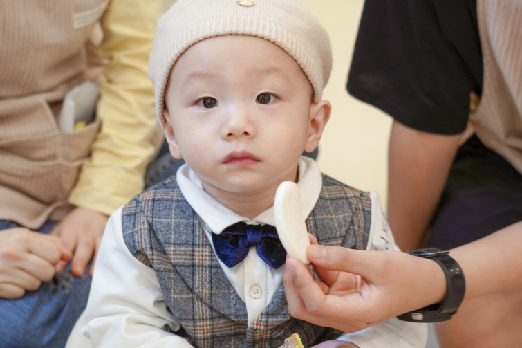 YTo1MTp7czo4OiJGaWxlTmFtZSI7czo0MDoiNWNmNDJkZTgtMTllZS00ZGUyLTk5MmEtZTI4NTE4N2Y3OTQxLmpwZyI7czoxMjoiRmlsZURhdGVUaW1lIjtpOjE3NDY1ODM2MDk7czo4OiJGaWxlU2l6ZSI7aTo4NTM0OTc7czo4OiJGaWxlVHlwZSI7aToyO3M6ODoiTWltZVR5cGUiO3M6MTA6ImltYWdlL2pwZWciO3M6MTM6IlNlY3Rpb25zRm91bmQiO3M6MzA6IkFOWV9UQUcsIElGRDAsIFRIVU1CTkFJTCwgRVhJRiI7czo4OiJDT01QVVRFRCI7YTo4OntzOjQ6Imh0bWwiO3M6MjY6IndpZHRoPSIxNTAwIiBoZWlnaHQ9IjEwMDAiIjtzOjY6IkhlaWdodCI7aToxMDAwO3M6NToiV2lkdGgiO2k6MTUwMDtzOjc6IklzQ29sb3IiO2k6MTtzOjE3OiJCeXRlT3JkZXJNb3Rvcm9sYSI7aTowO3M6MTU6IkFwZXJ0dXJlRk51bWJlciI7czo1OiJmLzQuNSI7czoxODoiVGh1bWJuYWlsLkZpbGVUeXBlIjtpOjI7czoxODoiVGh1bWJuYWlsLk1pbWVUeXBlIjtzOjEwOiJpbWFnZS9qcGVnIjt9czo0OiJNYWtlIjtzOjQ6IlNPTlkiO3M6NToiTW9kZWwiO3M6OToiSUxDRS02NDAwIjtzOjExOiJYUmVzb2x1dGlvbiI7czo1OiIyNDAvMSI7czoxMToiWVJlc29sdXRpb24iO3M6NToiMjQwLzEiO3M6MTQ6IlJlc29sdXRpb25Vbml0IjtpOjI7czo4OiJTb2Z0d2FyZSI7czo1MDoiQWRvYmUgUGhvdG9zaG9wIExpZ2h0cm9vbSBDbGFzc2ljIDE0LjMgKE1hY2ludG9zaCkiO3M6ODoiRGF0ZVRpbWUiO3M6MTk6IjIwMjU6MDU6MDQgMTU6MzY6MjAiO3M6MTY6IkV4aWZfSUZEX1BvaW50ZXIiO2k6MjE0O3M6OToiVEhVTUJOQUlMIjthOjY6e3M6MTE6IkNvbXByZXNzaW9uIjtpOjY7czoxMToiWFJlc29sdXRpb24iO3M6NDoiNzIvMSI7czoxMToiWVJlc29sdXRpb24iO3M6NDoiNzIvMSI7czoxNDoiUmVzb2x1dGlvblVuaXQiO2k6MjtzOjIxOiJKUEVHSW50ZXJjaGFuZ2VGb3JtYXQiO2k6OTI0O3M6Mjc6IkpQRUdJbnRlcmNoYW5nZUZvcm1hdExlbmd0aCI7aToxMzkzNjt9czoxMjoiRXhwb3N1cmVUaW1lIjtzOjQ6IjEvNjAiO3M6NzoiRk51bWJlciI7czo1OiI0NS8xMCI7czoxNToiRXhwb3N1cmVQcm9ncmFtIjtpOjI7czoxNToiSVNPU3BlZWRSYXRpbmdzIjtpOjQwMDtzOjE5OiJVbmRlZmluZWRUYWc6MHg4ODMwIjtpOjI7czoxOToiVW5kZWZpbmVkVGFnOjB4ODgzMiI7aTo0MDA7czoxMToiRXhpZlZlcnNpb24iO3M6NDoiMDIzMSI7czoxNjoiRGF0ZVRpbWVPcmlnaW5hbCI7czoxOToiMjAxOTowMTowMSAwMDowODozNCI7czoxNzoiRGF0ZVRpbWVEaWdpdGl6ZWQiO3M6MTk6IjIwMTk6MDE6MDEgMDA6MDg6MzQiO3M6MTk6IlVuZGVmaW5lZFRhZzoweDkwMTAiO3M6NjoiKzA5OjAwIjtzOjE5OiJVbmRlZmluZWRUYWc6MHg5MDExIjtzOjY6IiswOTowMCI7czoxOToiVW5kZWZpbmVkVGFnOjB4OTAxMiI7czo2OiIrMDk6MDAiO3M6MTc6IlNodXR0ZXJTcGVlZFZhbHVlIjtzOjE1OiI1OTA2ODkxLzEwMDAwMDAiO3M6MTM6IkFwZXJ0dXJlVmFsdWUiO3M6MTM6IjQzMzk4NS8xMDAwMDAiO3M6MTU6IkJyaWdodG5lc3NWYWx1ZSI7czo5OiI4MjQ0LzI1NjAiO3M6MTc6IkV4cG9zdXJlQmlhc1ZhbHVlIjtzOjQ6IjAvMTAiO3M6MTY6Ik1heEFwZXJ0dXJlVmFsdWUiO3M6ODoiMTAyNC8yNTYiO3M6MTI6Ik1ldGVyaW5nTW9kZSI7aTo1O3M6MTE6IkxpZ2h0U291cmNlIjtpOjA7czo1OiJGbGFzaCI7aToxNjtzOjExOiJGb2NhbExlbmd0aCI7czo2OiI0ODAvMTAiO3M6MTA6IkNvbG9yU3BhY2UiO2k6NjU1MzU7czoxMDoiRmlsZVNvdXJjZSI7czoxOiIDIjtzOjk6IlNjZW5lVHlwZSI7czoxOiIBIjtzOjE0OiJDdXN0b21SZW5kZXJlZCI7aTowO3M6MTI6IkV4cG9zdXJlTW9kZSI7aTowO3M6MTI6IldoaXRlQmFsYW5jZSI7aTowO3M6MTY6IkRpZ2l0YWxab29tUmF0aW8iO3M6NToiMTYvMTYiO3M6MjE6IkZvY2FsTGVuZ3RoSW4zNW1tRmlsbSI7aTo3MjtzOjE2OiJTY2VuZUNhcHR1cmVUeXBlIjtpOjA7czo4OiJDb250cmFzdCI7aTowO3M6MTA6IlNhdHVyYXRpb24iO2k6MDtzOjk6IlNoYXJwbmVzcyI7aTowO3M6MTk6IlVuZGVmaW5lZFRhZzoweEE0MzIiO2E6NDp7aTowO3M6NjoiMjQwLzEwIjtpOjE7czo3OiIxMDUwLzEwIjtpOjI7czo1OiI0MC8xMCI7aTozO3M6NToiNDAvMTAiO31zOjE5OiJVbmRlZmluZWRUYWc6MHhBNDM0IjtzOjIwOiJGRSAyNC0xMDVtbSBGNCBHIE9TUyI7fQ==