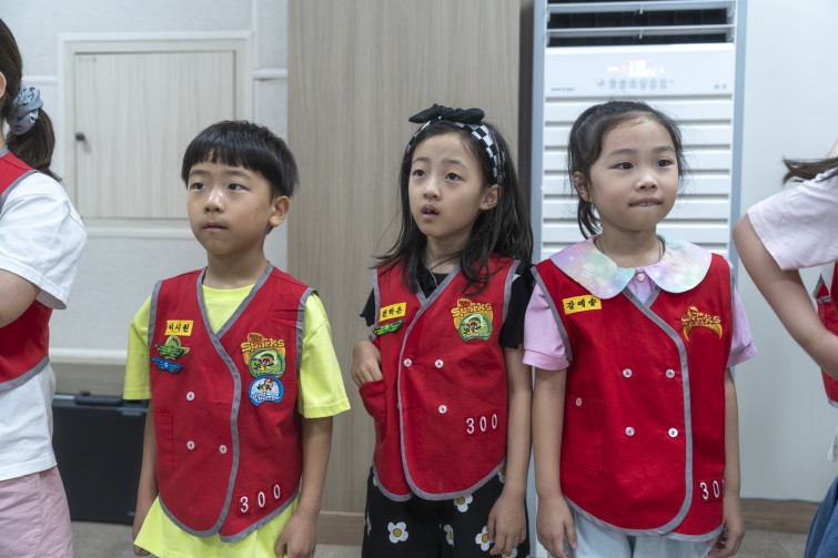 YTo1ODp7czo4OiJGaWxlTmFtZSI7czo0MDoiNWUwMDhlNWItM2FlMS00OGYyLWE3OWUtYTRhYzE2ZjBjY2I5LmpwZyI7czoxMjoiRmlsZURhdGVUaW1lIjtpOjE3NTA0ODMyMjc7czo4OiJGaWxlU2l6ZSI7aToxMzQzODk2O3M6ODoiRmlsZVR5cGUiO2k6MjtzOjg6Ik1pbWVUeXBlIjtzOjEwOiJpbWFnZS9qcGVnIjtzOjEzOiJTZWN0aW9uc0ZvdW5kIjtzOjMwOiJBTllfVEFHLCBJRkQwLCBUSFVNQk5BSUwsIEVYSUYiO3M6ODoiQ09NUFVURUQiO2E6OTp7czo0OiJodG1sIjtzOjI2OiJ3aWR0aD0iMTc1MiIgaGVpZ2h0PSIxMTY4IiI7czo2OiJIZWlnaHQiO2k6MTE2ODtzOjU6IldpZHRoIjtpOjE3NTI7czo3OiJJc0NvbG9yIjtpOjE7czoxNzoiQnl0ZU9yZGVyTW90b3JvbGEiO2k6MDtzOjE1OiJBcGVydHVyZUZOdW1iZXIiO3M6NToiZi8yLjgiO3M6OToiQ29weXJpZ2h0IjtzOjQ6IllBQkMiO3M6MTg6IlRodW1ibmFpbC5GaWxlVHlwZSI7aToyO3M6MTg6IlRodW1ibmFpbC5NaW1lVHlwZSI7czoxMDoiaW1hZ2UvanBlZyI7fXM6NDoiTWFrZSI7czo0OiJTT05ZIjtzOjU6Ik1vZGVsIjtzOjg6IklMQ0UtN000IjtzOjExOiJYUmVzb2x1dGlvbiI7czo1OiIyNDAvMSI7czoxMToiWVJlc29sdXRpb24iO3M6NToiMjQwLzEiO3M6MTQ6IlJlc29sdXRpb25Vbml0IjtpOjI7czo4OiJTb2Z0d2FyZSI7czo1MjoiQWRvYmUgUGhvdG9zaG9wIExpZ2h0cm9vbSBDbGFzc2ljIDE0LjMuMSAoTWFjaW50b3NoKSI7czo4OiJEYXRlVGltZSI7czoxOToiMjAyNTowNjoyMSAxNDoxNDoxOSI7czo2OiJBcnRpc3QiO3M6NzoiWUFCQ19TRyI7czo5OiJDb3B5cmlnaHQiO3M6NDoiWUFCQyI7czoxNjoiRXhpZl9JRkRfUG9pbnRlciI7aToyNTQ7czo5OiJUSFVNQk5BSUwiO2E6Njp7czoxMToiQ29tcHJlc3Npb24iO2k6NjtzOjExOiJYUmVzb2x1dGlvbiI7czo0OiI3Mi8xIjtzOjExOiJZUmVzb2x1dGlvbiI7czo0OiI3Mi8xIjtzOjE0OiJSZXNvbHV0aW9uVW5pdCI7aToyO3M6MjE6IkpQRUdJbnRlcmNoYW5nZUZvcm1hdCI7aToxMDQwO3M6Mjc6IkpQRUdJbnRlcmNoYW5nZUZvcm1hdExlbmd0aCI7aToxNjQzMjt9czoxMjoiRXhwb3N1cmVUaW1lIjtzOjU6IjEvMTYwIjtzOjc6IkZOdW1iZXIiO3M6NToiMjgvMTAiO3M6MTU6IkV4cG9zdXJlUHJvZ3JhbSI7aToxO3M6MTU6IklTT1NwZWVkUmF0aW5ncyI7aTo0MDA7czoxOToiVW5kZWZpbmVkVGFnOjB4ODgzMCI7aToyO3M6MTk6IlVuZGVmaW5lZFRhZzoweDg4MzIiO2k6NDAwO3M6MTE6IkV4aWZWZXJzaW9uIjtzOjQ6IjAyMzIiO3M6MTY6IkRhdGVUaW1lT3JpZ2luYWwiO3M6MTk6IjIwMjU6MDY6MjEgMTA6MTE6NDgiO3M6MTc6IkRhdGVUaW1lRGlnaXRpemVkIjtzOjE5OiIyMDI1OjA2OjIxIDEwOjExOjQ4IjtzOjE5OiJVbmRlZmluZWRUYWc6MHg5MDEwIjtzOjY6IiswOTowMCI7czoxOToiVW5kZWZpbmVkVGFnOjB4OTAxMSI7czo2OiIrMDk6MDAiO3M6MTk6IlVuZGVmaW5lZFRhZzoweDkwMTIiO3M6NjoiKzA5OjAwIjtzOjE3OiJTaHV0dGVyU3BlZWRWYWx1ZSI7czoxNToiNzMyMTkyOC8xMDAwMDAwIjtzOjEzOiJBcGVydHVyZVZhbHVlIjtzOjE1OiIyOTcwODU0LzEwMDAwMDAiO3M6MTU6IkJyaWdodG5lc3NWYWx1ZSI7czo5OiI2MTA0LzI1NjAiO3M6MTc6IkV4cG9zdXJlQmlhc1ZhbHVlIjtzOjQ6IjAvMTAiO3M6MTY6Ik1heEFwZXJ0dXJlVmFsdWUiO3M6NzoiNzYwLzI1NiI7czoxMjoiTWV0ZXJpbmdNb2RlIjtpOjU7czoxMToiTGlnaHRTb3VyY2UiO2k6MDtzOjU6IkZsYXNoIjtpOjEzO3M6MTE6IkZvY2FsTGVuZ3RoIjtzOjY6IjMyMC8xMCI7czoxODoiU3ViU2VjVGltZU9yaWdpbmFsIjtzOjM6IjM4NiI7czoxOToiU3ViU2VjVGltZURpZ2l0aXplZCI7czozOiIzODYiO3M6MTA6IkNvbG9yU3BhY2UiO2k6NjU1MzU7czoyMToiRm9jYWxQbGFuZVhSZXNvbHV0aW9uIjtzOjE0OiI2NDQ0OTMzOS8zMjc2OCI7czoyMToiRm9jYWxQbGFuZVlSZXNvbHV0aW9uIjtzOjE0OiI2NDQ0OTMzOS8zMjc2OCI7czoyNDoiRm9jYWxQbGFuZVJlc29sdXRpb25Vbml0IjtpOjM7czoxMDoiRmlsZVNvdXJjZSI7czoxOiIDIjtzOjk6IlNjZW5lVHlwZSI7czoxOiIBIjtzOjE0OiJDdXN0b21SZW5kZXJlZCI7aTowO3M6MTI6IkV4cG9zdXJlTW9kZSI7aToxO3M6MTI6IldoaXRlQmFsYW5jZSI7aToxO3M6MTY6IkRpZ2l0YWxab29tUmF0aW8iO3M6NToiMTYvMTYiO3M6MjE6IkZvY2FsTGVuZ3RoSW4zNW1tRmlsbSI7aTozMjtzOjE2OiJTY2VuZUNhcHR1cmVUeXBlIjtpOjA7czo4OiJDb250cmFzdCI7aTowO3M6MTA6IlNhdHVyYXRpb24iO2k6MDtzOjk6IlNoYXJwbmVzcyI7aTowO3M6MTk6IlVuZGVmaW5lZFRhZzoweEE0MzIiO2E6NDp7aTowO3M6NjoiMjQwLzEwIjtpOjE7czo2OiI3MDAvMTAiO2k6MjtzOjU6IjI4LzEwIjtpOjM7czo1OiIyOC8xMCI7fXM6MTk6IlVuZGVmaW5lZFRhZzoweEE0MzQiO3M6MjE6IkZFIDI0LTcwbW0gRjIuOCBHTSBJSSI7fQ==