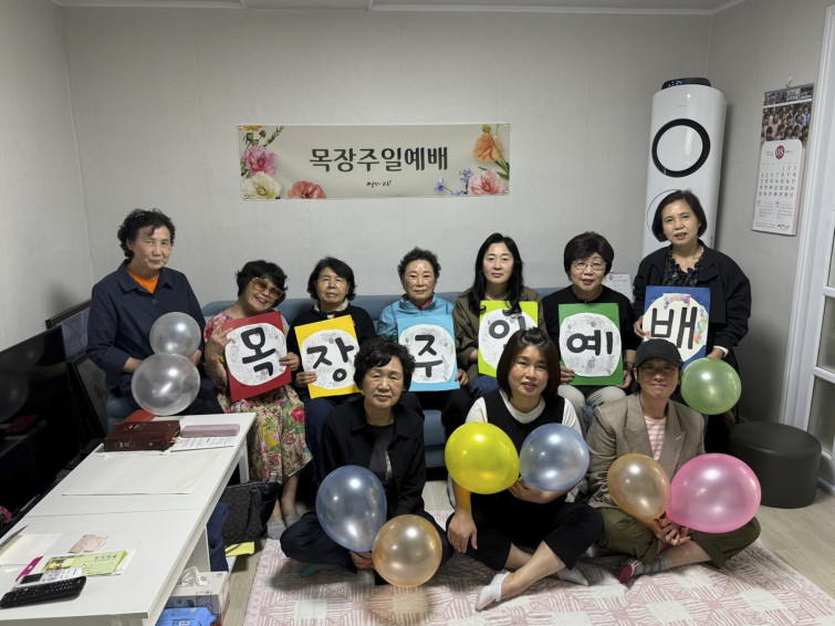 YToxNzp7czo4OiJGaWxlTmFtZSI7czo0MDoiNWY1M2JjYzktMjNhZC00NWFkLTlmYzEtN2ViODAzYTc3YjFmLmpwZyI7czoxMjoiRmlsZURhdGVUaW1lIjtpOjE3NDgzMTI4Mzg7czo4OiJGaWxlU2l6ZSI7aToxNTAxNTAxO3M6ODoiRmlsZVR5cGUiO2k6MjtzOjg6Ik1pbWVUeXBlIjtzOjEwOiJpbWFnZS9qcGVnIjtzOjEzOiJTZWN0aW9uc0ZvdW5kIjtzOjMwOiJBTllfVEFHLCBJRkQwLCBUSFVNQk5BSUwsIEVYSUYiO3M6ODoiQ09NUFVURUQiO2E6Nzp7czo0OiJodG1sIjtzOjI2OiJ3aWR0aD0iMjAwMCIgaGVpZ2h0PSIxNTAwIiI7czo2OiJIZWlnaHQiO2k6MTUwMDtzOjU6IldpZHRoIjtpOjIwMDA7czo3OiJJc0NvbG9yIjtpOjE7czoxNzoiQnl0ZU9yZGVyTW90b3JvbGEiO2k6MDtzOjE4OiJUaHVtYm5haWwuRmlsZVR5cGUiO2k6MjtzOjE4OiJUaHVtYm5haWwuTWltZVR5cGUiO3M6MTA6ImltYWdlL2pwZWciO31zOjExOiJYUmVzb2x1dGlvbiI7czo1OiIyNDAvMSI7czoxMToiWVJlc29sdXRpb24iO3M6NToiMjQwLzEiO3M6MTQ6IlJlc29sdXRpb25Vbml0IjtpOjI7czo4OiJTb2Z0d2FyZSI7czo1MjoiQWRvYmUgUGhvdG9zaG9wIExpZ2h0cm9vbSBDbGFzc2ljIDE0LjMuMSAoTWFjaW50b3NoKSI7czo4OiJEYXRlVGltZSI7czoxOToiMjAyNTowNToyNyAxMToyNjowMSI7czoxNjoiRXhpZl9JRkRfUG9pbnRlciI7aToxNzY7czo5OiJUSFVNQk5BSUwiO2E6Njp7czoxMToiQ29tcHJlc3Npb24iO2k6NjtzOjExOiJYUmVzb2x1dGlvbiI7czo0OiI3Mi8xIjtzOjExOiJZUmVzb2x1dGlvbiI7czo0OiI3Mi8xIjtzOjE0OiJSZXNvbHV0aW9uVW5pdCI7aToyO3M6MjE6IkpQRUdJbnRlcmNoYW5nZUZvcm1hdCI7aTozMjA7czoyNzoiSlBFR0ludGVyY2hhbmdlRm9ybWF0TGVuZ3RoIjtpOjE3NzE1O31zOjExOiJFeGlmVmVyc2lvbiI7czo0OiIwMjMxIjtzOjE5OiJVbmRlZmluZWRUYWc6MHg5MDEwIjtzOjY6IiswOTowMCI7czoxMDoiQ29sb3JTcGFjZSI7aTo2NTUzNTt9