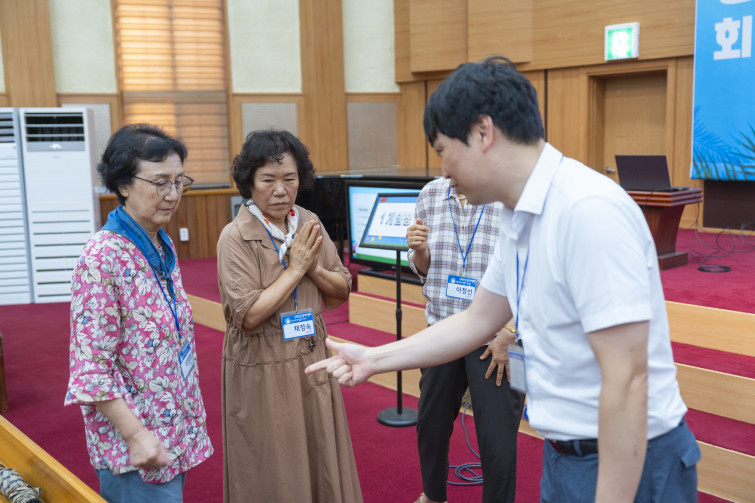 YTo1ODp7czo4OiJGaWxlTmFtZSI7czo0MDoiNWY4MDNmYzAtMDY3My00N2Q5LWIyMWQtMDU5MjE4YWY1N2Q1LmpwZyI7czoxMjoiRmlsZURhdGVUaW1lIjtpOjE3NTY1NDkyMzY7czo4OiJGaWxlU2l6ZSI7aToxMzEwNTU1O3M6ODoiRmlsZVR5cGUiO2k6MjtzOjg6Ik1pbWVUeXBlIjtzOjEwOiJpbWFnZS9qcGVnIjtzOjEzOiJTZWN0aW9uc0ZvdW5kIjtzOjMwOiJBTllfVEFHLCBJRkQwLCBUSFVNQk5BSUwsIEVYSUYiO3M6ODoiQ09NUFVURUQiO2E6OTp7czo0OiJodG1sIjtzOjI2OiJ3aWR0aD0iMTczMyIgaGVpZ2h0PSIxMTU1IiI7czo2OiJIZWlnaHQiO2k6MTE1NTtzOjU6IldpZHRoIjtpOjE3MzM7czo3OiJJc0NvbG9yIjtpOjE7czoxNzoiQnl0ZU9yZGVyTW90b3JvbGEiO2k6MDtzOjE1OiJBcGVydHVyZUZOdW1iZXIiO3M6NToiZi8yLjgiO3M6OToiQ29weXJpZ2h0IjtzOjQ6IllBQkMiO3M6MTg6IlRodW1ibmFpbC5GaWxlVHlwZSI7aToyO3M6MTg6IlRodW1ibmFpbC5NaW1lVHlwZSI7czoxMDoiaW1hZ2UvanBlZyI7fXM6NDoiTWFrZSI7czo0OiJTT05ZIjtzOjU6Ik1vZGVsIjtzOjg6IklMQ0UtN000IjtzOjExOiJYUmVzb2x1dGlvbiI7czo1OiIyNDAvMSI7czoxMToiWVJlc29sdXRpb24iO3M6NToiMjQwLzEiO3M6MTQ6IlJlc29sdXRpb25Vbml0IjtpOjI7czo4OiJTb2Z0d2FyZSI7czo1MjoiQWRvYmUgUGhvdG9zaG9wIExpZ2h0cm9vbSBDbGFzc2ljIDE0LjUuMSAoTWFjaW50b3NoKSI7czo4OiJEYXRlVGltZSI7czoxOToiMjAyNTowODozMCAxOToxNjowMiI7czo2OiJBcnRpc3QiO3M6NzoiWUFCQ19TRyI7czo5OiJDb3B5cmlnaHQiO3M6NDoiWUFCQyI7czoxNjoiRXhpZl9JRkRfUG9pbnRlciI7aToyNTQ7czo5OiJUSFVNQk5BSUwiO2E6Njp7czoxMToiQ29tcHJlc3Npb24iO2k6NjtzOjExOiJYUmVzb2x1dGlvbiI7czo0OiI3Mi8xIjtzOjExOiJZUmVzb2x1dGlvbiI7czo0OiI3Mi8xIjtzOjE0OiJSZXNvbHV0aW9uVW5pdCI7aToyO3M6MjE6IkpQRUdJbnRlcmNoYW5nZUZvcm1hdCI7aToxMDQwO3M6Mjc6IkpQRUdJbnRlcmNoYW5nZUZvcm1hdExlbmd0aCI7aToxODU0MDt9czoxMjoiRXhwb3N1cmVUaW1lIjtzOjQ6IjEvNjAiO3M6NzoiRk51bWJlciI7czo1OiIyOC8xMCI7czoxNToiRXhwb3N1cmVQcm9ncmFtIjtpOjE7czoxNToiSVNPU3BlZWRSYXRpbmdzIjtpOjgwO3M6MTk6IlVuZGVmaW5lZFRhZzoweDg4MzAiO2k6MjtzOjE5OiJVbmRlZmluZWRUYWc6MHg4ODMyIjtpOjgwO3M6MTE6IkV4aWZWZXJzaW9uIjtzOjQ6IjAyMzIiO3M6MTY6IkRhdGVUaW1lT3JpZ2luYWwiO3M6MTk6IjIwMjU6MDg6MzAgMTU6NDg6NTIiO3M6MTc6IkRhdGVUaW1lRGlnaXRpemVkIjtzOjE5OiIyMDI1OjA4OjMwIDE1OjQ4OjUyIjtzOjE5OiJVbmRlZmluZWRUYWc6MHg5MDEwIjtzOjY6IiswOTowMCI7czoxOToiVW5kZWZpbmVkVGFnOjB4OTAxMSI7czo2OiIrMDk6MDAiO3M6MTk6IlVuZGVmaW5lZFRhZzoweDkwMTIiO3M6NjoiKzA5OjAwIjtzOjE3OiJTaHV0dGVyU3BlZWRWYWx1ZSI7czoxNToiNTkwNjg5MS8xMDAwMDAwIjtzOjEzOiJBcGVydHVyZVZhbHVlIjtzOjE1OiIyOTcwODU0LzEwMDAwMDAiO3M6MTU6IkJyaWdodG5lc3NWYWx1ZSI7czo5OiI1NjU0LzI1NjAiO3M6MTc6IkV4cG9zdXJlQmlhc1ZhbHVlIjtzOjQ6IjAvMTAiO3M6MTY6Ik1heEFwZXJ0dXJlVmFsdWUiO3M6NzoiNzYwLzI1NiI7czoxMjoiTWV0ZXJpbmdNb2RlIjtpOjU7czoxMToiTGlnaHRTb3VyY2UiO2k6MDtzOjU6IkZsYXNoIjtpOjEzO3M6MTE6IkZvY2FsTGVuZ3RoIjtzOjY6IjM3MC8xMCI7czoxODoiU3ViU2VjVGltZU9yaWdpbmFsIjtzOjM6IjA3NiI7czoxOToiU3ViU2VjVGltZURpZ2l0aXplZCI7czozOiIwNzYiO3M6MTA6IkNvbG9yU3BhY2UiO2k6NjU1MzU7czoyMToiRm9jYWxQbGFuZVhSZXNvbHV0aW9uIjtzOjE0OiI2NDQ0OTMzOS8zMjc2OCI7czoyMToiRm9jYWxQbGFuZVlSZXNvbHV0aW9uIjtzOjE0OiI2NDQ0OTMzOS8zMjc2OCI7czoyNDoiRm9jYWxQbGFuZVJlc29sdXRpb25Vbml0IjtpOjM7czoxMDoiRmlsZVNvdXJjZSI7czoxOiIDIjtzOjk6IlNjZW5lVHlwZSI7czoxOiIBIjtzOjE0OiJDdXN0b21SZW5kZXJlZCI7aTowO3M6MTI6IkV4cG9zdXJlTW9kZSI7aToxO3M6MTI6IldoaXRlQmFsYW5jZSI7aToxO3M6MTY6IkRpZ2l0YWxab29tUmF0aW8iO3M6NToiMTYvMTYiO3M6MjE6IkZvY2FsTGVuZ3RoSW4zNW1tRmlsbSI7aTozNztzOjE2OiJTY2VuZUNhcHR1cmVUeXBlIjtpOjA7czo4OiJDb250cmFzdCI7aTowO3M6MTA6IlNhdHVyYXRpb24iO2k6MDtzOjk6IlNoYXJwbmVzcyI7aTowO3M6MTk6IlVuZGVmaW5lZFRhZzoweEE0MzIiO2E6NDp7aTowO3M6NjoiMjQwLzEwIjtpOjE7czo2OiI3MDAvMTAiO2k6MjtzOjU6IjI4LzEwIjtpOjM7czo1OiIyOC8xMCI7fXM6MTk6IlVuZGVmaW5lZFRhZzoweEE0MzQiO3M6MjE6IkZFIDI0LTcwbW0gRjIuOCBHTSBJSSI7fQ==