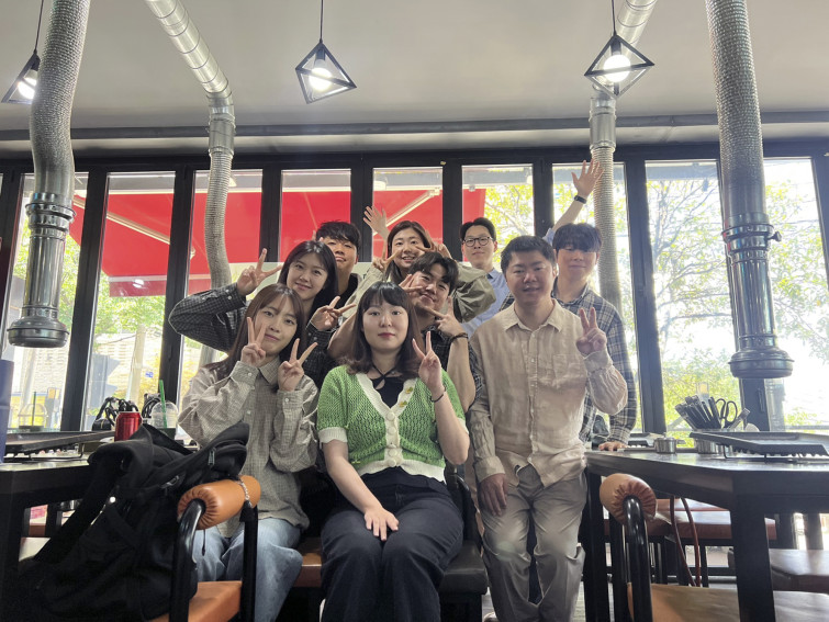 YToxODp7czo4OiJGaWxlTmFtZSI7czo0MDoiNjEyZjE1YTUtYWU2OS00YzQ2LWIwMTgtOGRmYmJmOTRhOTQ3LmpwZyI7czoxMjoiRmlsZURhdGVUaW1lIjtpOjE3NDgzMTI4Mzc7czo4OiJGaWxlU2l6ZSI7aToxODI3MDI2O3M6ODoiRmlsZVR5cGUiO2k6MjtzOjg6Ik1pbWVUeXBlIjtzOjEwOiJpbWFnZS9qcGVnIjtzOjEzOiJTZWN0aW9uc0ZvdW5kIjtzOjMwOiJBTllfVEFHLCBJRkQwLCBUSFVNQk5BSUwsIEVYSUYiO3M6ODoiQ09NUFVURUQiO2E6Nzp7czo0OiJodG1sIjtzOjI2OiJ3aWR0aD0iMTk5OCIgaGVpZ2h0PSIxNTAwIiI7czo2OiJIZWlnaHQiO2k6MTUwMDtzOjU6IldpZHRoIjtpOjE5OTg7czo3OiJJc0NvbG9yIjtpOjE7czoxNzoiQnl0ZU9yZGVyTW90b3JvbGEiO2k6MDtzOjE4OiJUaHVtYm5haWwuRmlsZVR5cGUiO2k6MjtzOjE4OiJUaHVtYm5haWwuTWltZVR5cGUiO3M6MTA6ImltYWdlL2pwZWciO31zOjExOiJYUmVzb2x1dGlvbiI7czo1OiIyNDAvMSI7czoxMToiWVJlc29sdXRpb24iO3M6NToiMjQwLzEiO3M6MTQ6IlJlc29sdXRpb25Vbml0IjtpOjI7czo4OiJTb2Z0d2FyZSI7czo1MjoiQWRvYmUgUGhvdG9zaG9wIExpZ2h0cm9vbSBDbGFzc2ljIDE0LjMuMSAoTWFjaW50b3NoKSI7czo4OiJEYXRlVGltZSI7czoxOToiMjAyNTowNToyNyAxMToyNjowMSI7czoxNjoiRXhpZl9JRkRfUG9pbnRlciI7aToxNzY7czo5OiJUSFVNQk5BSUwiO2E6Njp7czoxMToiQ29tcHJlc3Npb24iO2k6NjtzOjExOiJYUmVzb2x1dGlvbiI7czo0OiI3Mi8xIjtzOjExOiJZUmVzb2x1dGlvbiI7czo0OiI3Mi8xIjtzOjE0OiJSZXNvbHV0aW9uVW5pdCI7aToyO3M6MjE6IkpQRUdJbnRlcmNoYW5nZUZvcm1hdCI7aTozMzI7czoyNzoiSlBFR0ludGVyY2hhbmdlRm9ybWF0TGVuZ3RoIjtpOjIwMzE2O31zOjExOiJFeGlmVmVyc2lvbiI7czo0OiIwMjMxIjtzOjE5OiJVbmRlZmluZWRUYWc6MHg5MDEwIjtzOjY6IiswOTowMCI7czoxMDoiQ29sb3JTcGFjZSI7aTo2NTUzNTtzOjE2OiJTY2VuZUNhcHR1cmVUeXBlIjtpOjA7fQ==