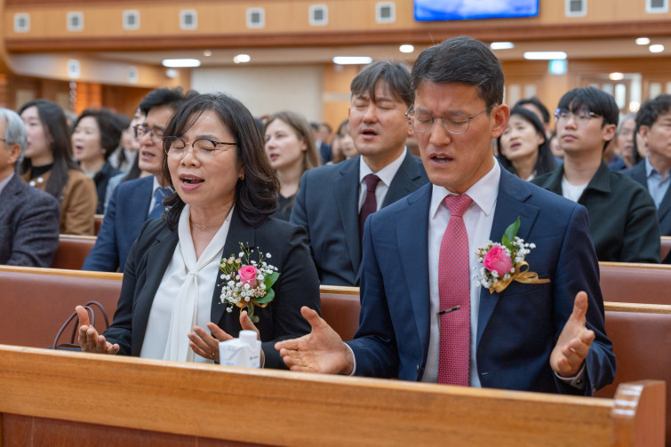 YTo1ODp7czo4OiJGaWxlTmFtZSI7czo0MDoiNjQ3ODMxNDItYTNkMi00MjAwLWJiZTYtOGY0M2NiODIzYWI4LmpwZyI7czoxMjoiRmlsZURhdGVUaW1lIjtpOjE3NzM3MjYzODQ7czo4OiJGaWxlU2l6ZSI7aToyNTYxMzA0O3M6ODoiRmlsZVR5cGUiO2k6MjtzOjg6Ik1pbWVUeXBlIjtzOjEwOiJpbWFnZS9qcGVnIjtzOjEzOiJTZWN0aW9uc0ZvdW5kIjtzOjMwOiJBTllfVEFHLCBJRkQwLCBUSFVNQk5BSUwsIEVYSUYiO3M6ODoiQ09NUFVURUQiO2E6OTp7czo0OiJodG1sIjtzOjI2OiJ3aWR0aD0iMjM5NCIgaGVpZ2h0PSIxNTk2IiI7czo2OiJIZWlnaHQiO2k6MTU5NjtzOjU6IldpZHRoIjtpOjIzOTQ7czo3OiJJc0NvbG9yIjtpOjE7czoxNzoiQnl0ZU9yZGVyTW90b3JvbGEiO2k6MDtzOjE1OiJBcGVydHVyZUZOdW1iZXIiO3M6NToiZi8zLjUiO3M6OToiQ29weXJpZ2h0IjtzOjQ6IllBQkMiO3M6MTg6IlRodW1ibmFpbC5GaWxlVHlwZSI7aToyO3M6MTg6IlRodW1ibmFpbC5NaW1lVHlwZSI7czoxMDoiaW1hZ2UvanBlZyI7fXM6NDoiTWFrZSI7czo0OiJTT05ZIjtzOjU6Ik1vZGVsIjtzOjg6IklMQ0UtN000IjtzOjExOiJYUmVzb2x1dGlvbiI7czo1OiIyNDAvMSI7czoxMToiWVJlc29sdXRpb24iO3M6NToiMjQwLzEiO3M6MTQ6IlJlc29sdXRpb25Vbml0IjtpOjI7czo4OiJTb2Z0d2FyZSI7czo1MDoiQWRvYmUgUGhvdG9zaG9wIExpZ2h0cm9vbSBDbGFzc2ljIDE1LjIgKE1hY2ludG9zaCkiO3M6ODoiRGF0ZVRpbWUiO3M6MTk6IjIwMjY6MDM6MTcgMTM6Mzg6MzkiO3M6NjoiQXJ0aXN0IjtzOjc6IllBQkNfU0ciO3M6OToiQ29weXJpZ2h0IjtzOjQ6IllBQkMiO3M6MTY6IkV4aWZfSUZEX1BvaW50ZXIiO2k6MjUyO3M6OToiVEhVTUJOQUlMIjthOjY6e3M6MTE6IkNvbXByZXNzaW9uIjtpOjY7czoxMToiWFJlc29sdXRpb24iO3M6NDoiNzIvMSI7czoxMToiWVJlc29sdXRpb24iO3M6NDoiNzIvMSI7czoxNDoiUmVzb2x1dGlvblVuaXQiO2k6MjtzOjIxOiJKUEVHSW50ZXJjaGFuZ2VGb3JtYXQiO2k6MTAzODtzOjI3OiJKUEVHSW50ZXJjaGFuZ2VGb3JtYXRMZW5ndGgiO2k6MTcyMTk7fXM6MTI6IkV4cG9zdXJlVGltZSI7czo1OiIxLzEwMCI7czo3OiJGTnVtYmVyIjtzOjU6IjM1LzEwIjtzOjE1OiJFeHBvc3VyZVByb2dyYW0iO2k6MTtzOjE1OiJJU09TcGVlZFJhdGluZ3MiO2k6MjUwO3M6MTk6IlVuZGVmaW5lZFRhZzoweDg4MzAiO2k6MjtzOjE5OiJVbmRlZmluZWRUYWc6MHg4ODMyIjtpOjI1MDtzOjExOiJFeGlmVmVyc2lvbiI7czo0OiIwMjMyIjtzOjE2OiJEYXRlVGltZU9yaWdpbmFsIjtzOjE5OiIyMDI2OjAzOjE1IDE0OjA1OjQ1IjtzOjE3OiJEYXRlVGltZURpZ2l0aXplZCI7czoxOToiMjAyNjowMzoxNSAxNDowNTo0NSI7czoxOToiVW5kZWZpbmVkVGFnOjB4OTAxMCI7czo2OiIrMDk6MDAiO3M6MTk6IlVuZGVmaW5lZFRhZzoweDkwMTEiO3M6NjoiKzA5OjAwIjtzOjE5OiJVbmRlZmluZWRUYWc6MHg5MDEyIjtzOjY6IiswOTowMCI7czoxNzoiU2h1dHRlclNwZWVkVmFsdWUiO3M6MTU6IjY2NDM4NTYvMTAwMDAwMCI7czoxMzoiQXBlcnR1cmVWYWx1ZSI7czoxMzoiMzYxNDcxLzEwMDAwMCI7czoxNToiQnJpZ2h0bmVzc1ZhbHVlIjtzOjk6IjQ2MDQvMjU2MCI7czoxNzoiRXhwb3N1cmVCaWFzVmFsdWUiO3M6NDoiMC8xMCI7czoxNjoiTWF4QXBlcnR1cmVWYWx1ZSI7czo3OiI3NjAvMjU2IjtzOjEyOiJNZXRlcmluZ01vZGUiO2k6NTtzOjExOiJMaWdodFNvdXJjZSI7aTowO3M6NToiRmxhc2giO2k6MTY7czoxMToiRm9jYWxMZW5ndGgiO3M6NjoiNTcwLzEwIjtzOjE4OiJTdWJTZWNUaW1lT3JpZ2luYWwiO3M6MzoiNDEwIjtzOjE5OiJTdWJTZWNUaW1lRGlnaXRpemVkIjtzOjM6IjQxMCI7czoxMDoiQ29sb3JTcGFjZSI7aToxO3M6MjE6IkZvY2FsUGxhbmVYUmVzb2x1dGlvbiI7czoxNDoiNjQ0NDkzMzkvMzI3NjgiO3M6MjE6IkZvY2FsUGxhbmVZUmVzb2x1dGlvbiI7czoxNDoiNjQ0NDkzMzkvMzI3NjgiO3M6MjQ6IkZvY2FsUGxhbmVSZXNvbHV0aW9uVW5pdCI7aTozO3M6MTA6IkZpbGVTb3VyY2UiO3M6MToiAyI7czo5OiJTY2VuZVR5cGUiO3M6MToiASI7czoxNDoiQ3VzdG9tUmVuZGVyZWQiO2k6MDtzOjEyOiJFeHBvc3VyZU1vZGUiO2k6MTtzOjEyOiJXaGl0ZUJhbGFuY2UiO2k6MDtzOjE2OiJEaWdpdGFsWm9vbVJhdGlvIjtzOjU6IjE2LzE2IjtzOjIxOiJGb2NhbExlbmd0aEluMzVtbUZpbG0iO2k6NTc7czoxNjoiU2NlbmVDYXB0dXJlVHlwZSI7aTowO3M6ODoiQ29udHJhc3QiO2k6MDtzOjEwOiJTYXR1cmF0aW9uIjtpOjA7czo5OiJTaGFycG5lc3MiO2k6MDtzOjE5OiJVbmRlZmluZWRUYWc6MHhBNDMyIjthOjQ6e2k6MDtzOjY6IjI0MC8xMCI7aToxO3M6NjoiNzAwLzEwIjtpOjI7czo1OiIyOC8xMCI7aTozO3M6NToiMjgvMTAiO31zOjE5OiJVbmRlZmluZWRUYWc6MHhBNDM0IjtzOjIxOiJGRSAyNC03MG1tIEYyLjggR00gSUkiO30=