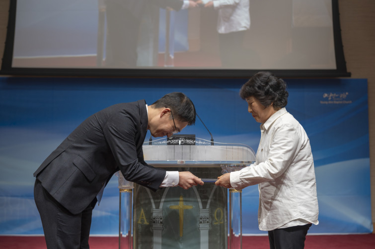 YTo1ODp7czo4OiJGaWxlTmFtZSI7czo0MDoiNmQyMTI2YzgtYTlmMi00YjE5LTg2N2YtZjljNzI0NTdmNWRhLmpwZyI7czoxMjoiRmlsZURhdGVUaW1lIjtpOjE3Njg4ODY1MDM7czo4OiJGaWxlU2l6ZSI7aTo5MjQyMDg7czo4OiJGaWxlVHlwZSI7aToyO3M6ODoiTWltZVR5cGUiO3M6MTA6ImltYWdlL2pwZWciO3M6MTM6IlNlY3Rpb25zRm91bmQiO3M6MzA6IkFOWV9UQUcsIElGRDAsIFRIVU1CTkFJTCwgRVhJRiI7czo4OiJDT01QVVRFRCI7YTo5OntzOjQ6Imh0bWwiO3M6MjY6IndpZHRoPSIxNzI5IiBoZWlnaHQ9IjExNTMiIjtzOjY6IkhlaWdodCI7aToxMTUzO3M6NToiV2lkdGgiO2k6MTcyOTtzOjc6IklzQ29sb3IiO2k6MTtzOjE3OiJCeXRlT3JkZXJNb3Rvcm9sYSI7aTowO3M6MTU6IkFwZXJ0dXJlRk51bWJlciI7czo1OiJmLzIuOCI7czo5OiJDb3B5cmlnaHQiO3M6NDoiWUFCQyI7czoxODoiVGh1bWJuYWlsLkZpbGVUeXBlIjtpOjI7czoxODoiVGh1bWJuYWlsLk1pbWVUeXBlIjtzOjEwOiJpbWFnZS9qcGVnIjt9czo0OiJNYWtlIjtzOjQ6IlNPTlkiO3M6NToiTW9kZWwiO3M6ODoiSUxDRS03TTQiO3M6MTE6IlhSZXNvbHV0aW9uIjtzOjU6IjI0MC8xIjtzOjExOiJZUmVzb2x1dGlvbiI7czo1OiIyNDAvMSI7czoxNDoiUmVzb2x1dGlvblVuaXQiO2k6MjtzOjg6IlNvZnR3YXJlIjtzOjUyOiJBZG9iZSBQaG90b3Nob3AgTGlnaHRyb29tIENsYXNzaWMgMTQuMS4xIChNYWNpbnRvc2gpIjtzOjg6IkRhdGVUaW1lIjtzOjE5OiIyMDI2OjAxOjE5IDIxOjI4OjI2IjtzOjY6IkFydGlzdCI7czo3OiJZQUJDX1NHIjtzOjk6IkNvcHlyaWdodCI7czo0OiJZQUJDIjtzOjE2OiJFeGlmX0lGRF9Qb2ludGVyIjtpOjI1NDtzOjk6IlRIVU1CTkFJTCI7YTo2OntzOjExOiJDb21wcmVzc2lvbiI7aTo2O3M6MTE6IlhSZXNvbHV0aW9uIjtzOjQ6IjcyLzEiO3M6MTE6IllSZXNvbHV0aW9uIjtzOjQ6IjcyLzEiO3M6MTQ6IlJlc29sdXRpb25Vbml0IjtpOjI7czoyMToiSlBFR0ludGVyY2hhbmdlRm9ybWF0IjtpOjEwNDA7czoyNzoiSlBFR0ludGVyY2hhbmdlRm9ybWF0TGVuZ3RoIjtpOjExNzcxO31zOjEyOiJFeHBvc3VyZVRpbWUiO3M6NToiMS8xNjAiO3M6NzoiRk51bWJlciI7czo1OiIyOC8xMCI7czoxNToiRXhwb3N1cmVQcm9ncmFtIjtpOjE7czoxNToiSVNPU3BlZWRSYXRpbmdzIjtpOjgwO3M6MTk6IlVuZGVmaW5lZFRhZzoweDg4MzAiO2k6MjtzOjE5OiJVbmRlZmluZWRUYWc6MHg4ODMyIjtpOjgwO3M6MTE6IkV4aWZWZXJzaW9uIjtzOjQ6IjAyMzIiO3M6MTY6IkRhdGVUaW1lT3JpZ2luYWwiO3M6MTk6IjIwMjY6MDE6MTggMTQ6MTU6NDEiO3M6MTc6IkRhdGVUaW1lRGlnaXRpemVkIjtzOjE5OiIyMDI2OjAxOjE4IDE0OjE1OjQxIjtzOjE5OiJVbmRlZmluZWRUYWc6MHg5MDEwIjtzOjY6IiswOTowMCI7czoxOToiVW5kZWZpbmVkVGFnOjB4OTAxMSI7czo2OiIrMDk6MDAiO3M6MTk6IlVuZGVmaW5lZFRhZzoweDkwMTIiO3M6NjoiKzA5OjAwIjtzOjE3OiJTaHV0dGVyU3BlZWRWYWx1ZSI7czoxNToiNzMyMTkyOC8xMDAwMDAwIjtzOjEzOiJBcGVydHVyZVZhbHVlIjtzOjE1OiIyOTcwODU0LzEwMDAwMDAiO3M6MTU6IkJyaWdodG5lc3NWYWx1ZSI7czo5OiI4ODM0LzI1NjAiO3M6MTc6IkV4cG9zdXJlQmlhc1ZhbHVlIjtzOjQ6IjAvMTAiO3M6MTY6Ik1heEFwZXJ0dXJlVmFsdWUiO3M6NzoiNzYwLzI1NiI7czoxMjoiTWV0ZXJpbmdNb2RlIjtpOjU7czoxMToiTGlnaHRTb3VyY2UiO2k6MjU1O3M6NToiRmxhc2giO2k6MTM7czoxMToiRm9jYWxMZW5ndGgiO3M6NjoiNDcwLzEwIjtzOjE4OiJTdWJTZWNUaW1lT3JpZ2luYWwiO3M6MzoiNjMzIjtzOjE5OiJTdWJTZWNUaW1lRGlnaXRpemVkIjtzOjM6IjYzMyI7czoxMDoiQ29sb3JTcGFjZSI7aTo2NTUzNTtzOjIxOiJGb2NhbFBsYW5lWFJlc29sdXRpb24iO3M6MTQ6IjY0NDQ5MzM5LzMyNzY4IjtzOjIxOiJGb2NhbFBsYW5lWVJlc29sdXRpb24iO3M6MTQ6IjY0NDQ5MzM5LzMyNzY4IjtzOjI0OiJGb2NhbFBsYW5lUmVzb2x1dGlvblVuaXQiO2k6MztzOjEwOiJGaWxlU291cmNlIjtzOjE6IgMiO3M6OToiU2NlbmVUeXBlIjtzOjE6IgEiO3M6MTQ6IkN1c3RvbVJlbmRlcmVkIjtpOjA7czoxMjoiRXhwb3N1cmVNb2RlIjtpOjE7czoxMjoiV2hpdGVCYWxhbmNlIjtpOjE7czoxNjoiRGlnaXRhbFpvb21SYXRpbyI7czo1OiIxNi8xNiI7czoyMToiRm9jYWxMZW5ndGhJbjM1bW1GaWxtIjtpOjQ3O3M6MTY6IlNjZW5lQ2FwdHVyZVR5cGUiO2k6MDtzOjg6IkNvbnRyYXN0IjtpOjE7czoxMDoiU2F0dXJhdGlvbiI7aToxO3M6OToiU2hhcnBuZXNzIjtpOjA7czoxOToiVW5kZWZpbmVkVGFnOjB4QTQzMiI7YTo0OntpOjA7czo2OiIyNDAvMTAiO2k6MTtzOjY6IjcwMC8xMCI7aToyO3M6NToiMjgvMTAiO2k6MztzOjU6IjI4LzEwIjt9czoxOToiVW5kZWZpbmVkVGFnOjB4QTQzNCI7czoyMToiRkUgMjQtNzBtbSBGMi44IEdNIElJIjt9