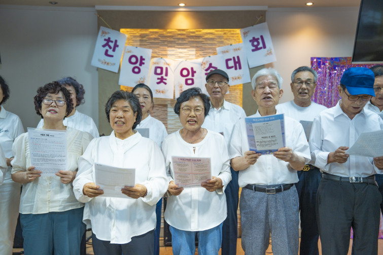 YTo1ODp7czo4OiJGaWxlTmFtZSI7czo0MDoiNmU5YjkxYTYtZjkyNC00M2VhLWI1OTEtMjgwYzY5NGVlMGE4LmpwZyI7czoxMjoiRmlsZURhdGVUaW1lIjtpOjE3NTEwMDAzNDY7czo4OiJGaWxlU2l6ZSI7aToxNDA0NDIzO3M6ODoiRmlsZVR5cGUiO2k6MjtzOjg6Ik1pbWVUeXBlIjtzOjEwOiJpbWFnZS9qcGVnIjtzOjEzOiJTZWN0aW9uc0ZvdW5kIjtzOjMwOiJBTllfVEFHLCBJRkQwLCBUSFVNQk5BSUwsIEVYSUYiO3M6ODoiQ09NUFVURUQiO2E6OTp7czo0OiJodG1sIjtzOjI2OiJ3aWR0aD0iMTc1MiIgaGVpZ2h0PSIxMTY4IiI7czo2OiJIZWlnaHQiO2k6MTE2ODtzOjU6IldpZHRoIjtpOjE3NTI7czo3OiJJc0NvbG9yIjtpOjE7czoxNzoiQnl0ZU9yZGVyTW90b3JvbGEiO2k6MDtzOjE1OiJBcGVydHVyZUZOdW1iZXIiO3M6NToiZi8yLjgiO3M6OToiQ29weXJpZ2h0IjtzOjQ6IllBQkMiO3M6MTg6IlRodW1ibmFpbC5GaWxlVHlwZSI7aToyO3M6MTg6IlRodW1ibmFpbC5NaW1lVHlwZSI7czoxMDoiaW1hZ2UvanBlZyI7fXM6NDoiTWFrZSI7czo0OiJTT05ZIjtzOjU6Ik1vZGVsIjtzOjg6IklMQ0UtN000IjtzOjExOiJYUmVzb2x1dGlvbiI7czo1OiIyNDAvMSI7czoxMToiWVJlc29sdXRpb24iO3M6NToiMjQwLzEiO3M6MTQ6IlJlc29sdXRpb25Vbml0IjtpOjI7czo4OiJTb2Z0d2FyZSI7czo1MDoiQWRvYmUgUGhvdG9zaG9wIExpZ2h0cm9vbSBDbGFzc2ljIDE0LjQgKE1hY2ludG9zaCkiO3M6ODoiRGF0ZVRpbWUiO3M6MTk6IjIwMjU6MDY6MjcgMTM6NTY6MzIiO3M6NjoiQXJ0aXN0IjtzOjc6IllBQkNfU0ciO3M6OToiQ29weXJpZ2h0IjtzOjQ6IllBQkMiO3M6MTY6IkV4aWZfSUZEX1BvaW50ZXIiO2k6MjUyO3M6OToiVEhVTUJOQUlMIjthOjY6e3M6MTE6IkNvbXByZXNzaW9uIjtpOjY7czoxMToiWFJlc29sdXRpb24iO3M6NDoiNzIvMSI7czoxMToiWVJlc29sdXRpb24iO3M6NDoiNzIvMSI7czoxNDoiUmVzb2x1dGlvblVuaXQiO2k6MjtzOjIxOiJKUEVHSW50ZXJjaGFuZ2VGb3JtYXQiO2k6MTAzODtzOjI3OiJKUEVHSW50ZXJjaGFuZ2VGb3JtYXRMZW5ndGgiO2k6MTcxNjk7fXM6MTI6IkV4cG9zdXJlVGltZSI7czo1OiIxLzE2MCI7czo3OiJGTnVtYmVyIjtzOjU6IjI4LzEwIjtzOjE1OiJFeHBvc3VyZVByb2dyYW0iO2k6MTtzOjE1OiJJU09TcGVlZFJhdGluZ3MiO2k6MjUwO3M6MTk6IlVuZGVmaW5lZFRhZzoweDg4MzAiO2k6MjtzOjE5OiJVbmRlZmluZWRUYWc6MHg4ODMyIjtpOjI1MDtzOjExOiJFeGlmVmVyc2lvbiI7czo0OiIwMjMyIjtzOjE2OiJEYXRlVGltZU9yaWdpbmFsIjtzOjE5OiIyMDI1OjA2OjI3IDExOjQyOjA1IjtzOjE3OiJEYXRlVGltZURpZ2l0aXplZCI7czoxOToiMjAyNTowNjoyNyAxMTo0MjowNSI7czoxOToiVW5kZWZpbmVkVGFnOjB4OTAxMCI7czo2OiIrMDk6MDAiO3M6MTk6IlVuZGVmaW5lZFRhZzoweDkwMTEiO3M6NjoiKzA5OjAwIjtzOjE5OiJVbmRlZmluZWRUYWc6MHg5MDEyIjtzOjY6IiswOTowMCI7czoxNzoiU2h1dHRlclNwZWVkVmFsdWUiO3M6MTU6IjczMjE5MjgvMTAwMDAwMCI7czoxMzoiQXBlcnR1cmVWYWx1ZSI7czoxNToiMjk3MDg1NC8xMDAwMDAwIjtzOjE1OiJCcmlnaHRuZXNzVmFsdWUiO3M6OToiNjY0NC8yNTYwIjtzOjE3OiJFeHBvc3VyZUJpYXNWYWx1ZSI7czo0OiIwLzEwIjtzOjE2OiJNYXhBcGVydHVyZVZhbHVlIjtzOjc6Ijc2MC8yNTYiO3M6MTI6Ik1ldGVyaW5nTW9kZSI7aTo1O3M6MTE6IkxpZ2h0U291cmNlIjtpOjA7czo1OiJGbGFzaCI7aToxMztzOjExOiJGb2NhbExlbmd0aCI7czo2OiI0MzAvMTAiO3M6MTg6IlN1YlNlY1RpbWVPcmlnaW5hbCI7czozOiIzNzMiO3M6MTk6IlN1YlNlY1RpbWVEaWdpdGl6ZWQiO3M6MzoiMzczIjtzOjEwOiJDb2xvclNwYWNlIjtpOjY1NTM1O3M6MjE6IkZvY2FsUGxhbmVYUmVzb2x1dGlvbiI7czoxNDoiNjQ0NDkzMzkvMzI3NjgiO3M6MjE6IkZvY2FsUGxhbmVZUmVzb2x1dGlvbiI7czoxNDoiNjQ0NDkzMzkvMzI3NjgiO3M6MjQ6IkZvY2FsUGxhbmVSZXNvbHV0aW9uVW5pdCI7aTozO3M6MTA6IkZpbGVTb3VyY2UiO3M6MToiAyI7czo5OiJTY2VuZVR5cGUiO3M6MToiASI7czoxNDoiQ3VzdG9tUmVuZGVyZWQiO2k6MDtzOjEyOiJFeHBvc3VyZU1vZGUiO2k6MTtzOjEyOiJXaGl0ZUJhbGFuY2UiO2k6MTtzOjE2OiJEaWdpdGFsWm9vbVJhdGlvIjtzOjU6IjE2LzE2IjtzOjIxOiJGb2NhbExlbmd0aEluMzVtbUZpbG0iO2k6NDM7czoxNjoiU2NlbmVDYXB0dXJlVHlwZSI7aTowO3M6ODoiQ29udHJhc3QiO2k6MDtzOjEwOiJTYXR1cmF0aW9uIjtpOjA7czo5OiJTaGFycG5lc3MiO2k6MDtzOjE5OiJVbmRlZmluZWRUYWc6MHhBNDMyIjthOjQ6e2k6MDtzOjY6IjI0MC8xMCI7aToxO3M6NjoiNzAwLzEwIjtpOjI7czo1OiIyOC8xMCI7aTozO3M6NToiMjgvMTAiO31zOjE5OiJVbmRlZmluZWRUYWc6MHhBNDM0IjtzOjIxOiJGRSAyNC03MG1tIEYyLjggR00gSUkiO30=