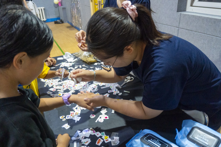 YTo1NDp7czo4OiJGaWxlTmFtZSI7czo0MDoiNmVhMTkyNzItYTcxOS00ODIxLTg3MGItYWRiNDdiNmY3ODFhLmpwZyI7czoxMjoiRmlsZURhdGVUaW1lIjtpOjE3NTUzMjgzNDU7czo4OiJGaWxlU2l6ZSI7aToxMjcxOTYyO3M6ODoiRmlsZVR5cGUiO2k6MjtzOjg6Ik1pbWVUeXBlIjtzOjEwOiJpbWFnZS9qcGVnIjtzOjEzOiJTZWN0aW9uc0ZvdW5kIjtzOjMwOiJBTllfVEFHLCBJRkQwLCBUSFVNQk5BSUwsIEVYSUYiO3M6ODoiQ09NUFVURUQiO2E6ODp7czo0OiJodG1sIjtzOjI2OiJ3aWR0aD0iMTUwMCIgaGVpZ2h0PSIxMDAwIiI7czo2OiJIZWlnaHQiO2k6MTAwMDtzOjU6IldpZHRoIjtpOjE1MDA7czo3OiJJc0NvbG9yIjtpOjE7czoxNzoiQnl0ZU9yZGVyTW90b3JvbGEiO2k6MDtzOjE1OiJBcGVydHVyZUZOdW1iZXIiO3M6NToiZi80LjAiO3M6MTg6IlRodW1ibmFpbC5GaWxlVHlwZSI7aToyO3M6MTg6IlRodW1ibmFpbC5NaW1lVHlwZSI7czoxMDoiaW1hZ2UvanBlZyI7fXM6NDoiTWFrZSI7czo0OiJTT05ZIjtzOjU6Ik1vZGVsIjtzOjk6IklMQ0UtNjQwMCI7czoxMToiWFJlc29sdXRpb24iO3M6NToiMjQwLzEiO3M6MTE6IllSZXNvbHV0aW9uIjtzOjU6IjI0MC8xIjtzOjE0OiJSZXNvbHV0aW9uVW5pdCI7aToyO3M6ODoiU29mdHdhcmUiO3M6NTA6IkFkb2JlIFBob3Rvc2hvcCBMaWdodHJvb20gQ2xhc3NpYyAxNC40IChNYWNpbnRvc2gpIjtzOjg6IkRhdGVUaW1lIjtzOjE5OiIyMDI1OjA4OjE2IDE2OjAwOjEyIjtzOjE2OiJFeGlmX0lGRF9Qb2ludGVyIjtpOjIxNDtzOjk6IlRIVU1CTkFJTCI7YTo2OntzOjExOiJDb21wcmVzc2lvbiI7aTo2O3M6MTE6IlhSZXNvbHV0aW9uIjtzOjQ6IjcyLzEiO3M6MTE6IllSZXNvbHV0aW9uIjtzOjQ6IjcyLzEiO3M6MTQ6IlJlc29sdXRpb25Vbml0IjtpOjI7czoyMToiSlBFR0ludGVyY2hhbmdlRm9ybWF0IjtpOjk4MDtzOjI3OiJKUEVHSW50ZXJjaGFuZ2VGb3JtYXRMZW5ndGgiO2k6MTc5MTM7fXM6MTI6IkV4cG9zdXJlVGltZSI7czo1OiIxLzIwMCI7czo3OiJGTnVtYmVyIjtzOjM6IjQvMSI7czoxNToiRXhwb3N1cmVQcm9ncmFtIjtpOjI7czoxNToiSVNPU3BlZWRSYXRpbmdzIjtpOjUwMDA7czoxOToiVW5kZWZpbmVkVGFnOjB4ODgzMCI7aToyO3M6MTk6IlVuZGVmaW5lZFRhZzoweDg4MzIiO2k6NTAwMDtzOjExOiJFeGlmVmVyc2lvbiI7czo0OiIwMjMxIjtzOjE2OiJEYXRlVGltZU9yaWdpbmFsIjtzOjE5OiIyMDE5OjA0OjAyIDIzOjA5OjQ2IjtzOjE3OiJEYXRlVGltZURpZ2l0aXplZCI7czoxOToiMjAxOTowNDowMiAyMzowOTo0NiI7czoxOToiVW5kZWZpbmVkVGFnOjB4OTAxMCI7czo2OiIrMDk6MDAiO3M6MTk6IlVuZGVmaW5lZFRhZzoweDkwMTEiO3M6NjoiKzA5OjAwIjtzOjE5OiJVbmRlZmluZWRUYWc6MHg5MDEyIjtzOjY6IiswOTowMCI7czoxNzoiU2h1dHRlclNwZWVkVmFsdWUiO3M6MTU6Ijc2NDM4NTYvMTAwMDAwMCI7czoxMzoiQXBlcnR1cmVWYWx1ZSI7czozOiI0LzEiO3M6MTU6IkJyaWdodG5lc3NWYWx1ZSI7czo4OiIyNzQvMjU2MCI7czoxNzoiRXhwb3N1cmVCaWFzVmFsdWUiO3M6NDoiMC8xMCI7czoxNjoiTWF4QXBlcnR1cmVWYWx1ZSI7czo4OiIxMDI0LzI1NiI7czoxMjoiTWV0ZXJpbmdNb2RlIjtpOjU7czoxMToiTGlnaHRTb3VyY2UiO2k6MDtzOjU6IkZsYXNoIjtpOjI0O3M6MTE6IkZvY2FsTGVuZ3RoIjtzOjY6IjE5MC8xMCI7czoxMDoiQ29sb3JTcGFjZSI7aTo2NTUzNTtzOjIxOiJGb2NhbFBsYW5lWFJlc29sdXRpb24iO3M6MTQ6IjgzNjYyOTc5LzMyNzY4IjtzOjIxOiJGb2NhbFBsYW5lWVJlc29sdXRpb24iO3M6MTQ6IjgzNjYyOTc5LzMyNzY4IjtzOjI0OiJGb2NhbFBsYW5lUmVzb2x1dGlvblVuaXQiO2k6MztzOjEwOiJGaWxlU291cmNlIjtzOjE6IgMiO3M6OToiU2NlbmVUeXBlIjtzOjE6IgEiO3M6MTQ6IkN1c3RvbVJlbmRlcmVkIjtpOjA7czoxMjoiRXhwb3N1cmVNb2RlIjtpOjA7czoxMjoiV2hpdGVCYWxhbmNlIjtpOjA7czoxNjoiRGlnaXRhbFpvb21SYXRpbyI7czo1OiIxNi8xNiI7czoyMToiRm9jYWxMZW5ndGhJbjM1bW1GaWxtIjtpOjI4O3M6MTY6IlNjZW5lQ2FwdHVyZVR5cGUiO2k6MDtzOjg6IkNvbnRyYXN0IjtpOjA7czoxMDoiU2F0dXJhdGlvbiI7aTowO3M6OToiU2hhcnBuZXNzIjtpOjA7czoxOToiVW5kZWZpbmVkVGFnOjB4QTQzMiI7YTo0OntpOjA7czo2OiIxNjAvMTAiO2k6MTtzOjY6IjUwMC8xMCI7aToyO3M6NToiMzUvMTAiO2k6MztzOjU6IjU2LzEwIjt9czoxOToiVW5kZWZpbmVkVGFnOjB4QTQzNCI7czoyNToiRSBQWiAxNi01MG1tIEYzLjUtNS42IE9TUyI7fQ==