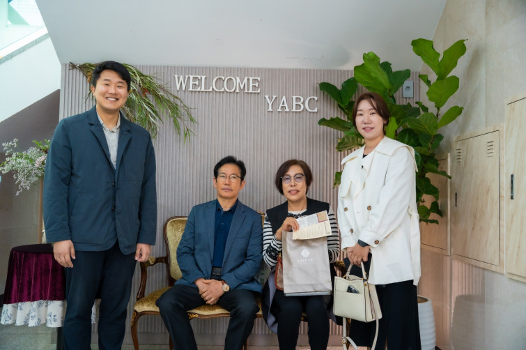 YTo1NTp7czo4OiJGaWxlTmFtZSI7czo0MDoiNmYxMWU2YjItMzgzMC00YTVmLWE1ZjYtYWJmZjNkMjFkNzY1LkpQRyI7czoxMjoiRmlsZURhdGVUaW1lIjtpOjE3MzE0MzQwMzc7czo4OiJGaWxlU2l6ZSI7aToxODQ0NzE0O3M6ODoiRmlsZVR5cGUiO2k6MjtzOjg6Ik1pbWVUeXBlIjtzOjEwOiJpbWFnZS9qcGVnIjtzOjEzOiJTZWN0aW9uc0ZvdW5kIjtzOjMwOiJBTllfVEFHLCBJRkQwLCBUSFVNQk5BSUwsIEVYSUYiO3M6ODoiQ09NUFVURUQiO2E6OTp7czo0OiJodG1sIjtzOjI2OiJ3aWR0aD0iMjI4NyIgaGVpZ2h0PSIxNTIyIiI7czo2OiJIZWlnaHQiO2k6MTUyMjtzOjU6IldpZHRoIjtpOjIyODc7czo3OiJJc0NvbG9yIjtpOjE7czoxNzoiQnl0ZU9yZGVyTW90b3JvbGEiO2k6MDtzOjg6IkNDRFdpZHRoIjtzOjQ6IjExbW0iO3M6MTU6IkFwZXJ0dXJlRk51bWJlciI7czo1OiJmLzQuMCI7czoxODoiVGh1bWJuYWlsLkZpbGVUeXBlIjtpOjI7czoxODoiVGh1bWJuYWlsLk1pbWVUeXBlIjtzOjEwOiJpbWFnZS9qcGVnIjt9czo0OiJNYWtlIjtzOjQ6IlNPTlkiO3M6NToiTW9kZWwiO3M6ODoiSUxDRS03TTQiO3M6MTE6IlhSZXNvbHV0aW9uIjtzOjQ6IjcxLzEiO3M6MTE6IllSZXNvbHV0aW9uIjtzOjQ6IjcxLzEiO3M6MTQ6IlJlc29sdXRpb25Vbml0IjtpOjI7czo4OiJTb2Z0d2FyZSI7czo1MDoiQWRvYmUgUGhvdG9zaG9wIExpZ2h0cm9vbSBDbGFzc2ljIDEzLjUuMSAoV2luZG93cykiO3M6ODoiRGF0ZVRpbWUiO3M6MTk6IjIwMjQ6MTE6MTIgMDc6NTI6MjIiO3M6MTY6IllDYkNyUG9zaXRpb25pbmciO2k6MjtzOjE5OiJSZWZlcmVuY2VCbGFja1doaXRlIjthOjY6e2k6MDtzOjM6IjAvMSI7aToxO3M6NToiMjU1LzEiO2k6MjtzOjU6IjEyOC8xIjtpOjM7czo1OiIyNTUvMSI7aTo0O3M6NToiMTI4LzEiO2k6NTtzOjU6IjI1NS8xIjt9czoxNjoiRXhpZl9JRkRfUG9pbnRlciI7aToyODY7czo5OiJUSFVNQk5BSUwiO2E6Njp7czoxMToiQ29tcHJlc3Npb24iO2k6NjtzOjExOiJYUmVzb2x1dGlvbiI7czo0OiI3MS8xIjtzOjExOiJZUmVzb2x1dGlvbiI7czo0OiI3MS8xIjtzOjE0OiJSZXNvbHV0aW9uVW5pdCI7aToyO3M6MjE6IkpQRUdJbnRlcmNoYW5nZUZvcm1hdCI7aTo5NTg7czoyNzoiSlBFR0ludGVyY2hhbmdlRm9ybWF0TGVuZ3RoIjtpOjE2MDQwO31zOjEyOiJFeHBvc3VyZVRpbWUiO3M6NToiMS8xNjAiO3M6NzoiRk51bWJlciI7czozOiI0LzEiO3M6MTU6IkV4cG9zdXJlUHJvZ3JhbSI7aToxO3M6MTU6IklTT1NwZWVkUmF0aW5ncyI7aToyNTAwO3M6MTE6IkV4aWZWZXJzaW9uIjtzOjQ6IjAyMjEiO3M6MTY6IkRhdGVUaW1lT3JpZ2luYWwiO3M6MTk6IjIwMjQ6MTE6MDMgMTI6MDQ6NTMiO3M6MTc6IkRhdGVUaW1lRGlnaXRpemVkIjtzOjE5OiIyMDI0OjExOjAzIDEyOjA0OjUzIjtzOjIzOiJDb21wb25lbnRzQ29uZmlndXJhdGlvbiI7czo0OiIBAgMAIjtzOjE3OiJTaHV0dGVyU3BlZWRWYWx1ZSI7czoxNToiNzMyMTkyOC8xMDAwMDAwIjtzOjEzOiJBcGVydHVyZVZhbHVlIjtzOjM6IjQvMSI7czoxNToiQnJpZ2h0bmVzc1ZhbHVlIjtzOjk6IjQ5MzQvMjU2MCI7czoxNzoiRXhwb3N1cmVCaWFzVmFsdWUiO3M6NDoiMC8xMCI7czoxNjoiTWF4QXBlcnR1cmVWYWx1ZSI7czo3OiI1MTIvMjU2IjtzOjEyOiJNZXRlcmluZ01vZGUiO2k6NTtzOjExOiJMaWdodFNvdXJjZSI7aTowO3M6NToiRmxhc2giO2k6MTY7czoxMToiRm9jYWxMZW5ndGgiO3M6NjoiMzUwLzEwIjtzOjE4OiJTdWJTZWNUaW1lT3JpZ2luYWwiO3M6MzoiNDQ2IjtzOjE5OiJTdWJTZWNUaW1lRGlnaXRpemVkIjtzOjM6IjQ0NiI7czoxNToiRmxhc2hQaXhWZXJzaW9uIjtzOjQ6IjAxMDAiO3M6MTA6IkNvbG9yU3BhY2UiO2k6MTtzOjE0OiJFeGlmSW1hZ2VXaWR0aCI7aToyMjg3O3M6MTU6IkV4aWZJbWFnZUxlbmd0aCI7aToxNTIyO3M6MjE6IkZvY2FsUGxhbmVYUmVzb2x1dGlvbiI7czoxNDoiNjQ0NDkzMzkvMzI3NjgiO3M6MjE6IkZvY2FsUGxhbmVZUmVzb2x1dGlvbiI7czoxNDoiNjQ0NDkzMzkvMzI3NjgiO3M6MjQ6IkZvY2FsUGxhbmVSZXNvbHV0aW9uVW5pdCI7aTozO3M6MTA6IkZpbGVTb3VyY2UiO3M6MToiAyI7czo5OiJTY2VuZVR5cGUiO3M6MToiASI7czoxNDoiQ3VzdG9tUmVuZGVyZWQiO2k6MDtzOjEyOiJFeHBvc3VyZU1vZGUiO2k6MTtzOjEyOiJXaGl0ZUJhbGFuY2UiO2k6MDtzOjE2OiJEaWdpdGFsWm9vbVJhdGlvIjtzOjU6IjE2LzE2IjtzOjIxOiJGb2NhbExlbmd0aEluMzVtbUZpbG0iO2k6MzU7czoxNjoiU2NlbmVDYXB0dXJlVHlwZSI7aTowO3M6ODoiQ29udHJhc3QiO2k6MDtzOjEwOiJTYXR1cmF0aW9uIjtpOjA7czo5OiJTaGFycG5lc3MiO2k6MDt9