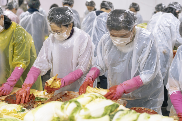 YTo1ODp7czo4OiJGaWxlTmFtZSI7czo0MDoiNzAxMzEwYTItMWVjNy00ZTBkLTg2ZDgtYzJiMjcyMDU1MmE0LmpwZyI7czoxMjoiRmlsZURhdGVUaW1lIjtpOjE3NjQ4MzQ2MTM7czo4OiJGaWxlU2l6ZSI7aToxMTgyMjg5O3M6ODoiRmlsZVR5cGUiO2k6MjtzOjg6Ik1pbWVUeXBlIjtzOjEwOiJpbWFnZS9qcGVnIjtzOjEzOiJTZWN0aW9uc0ZvdW5kIjtzOjMwOiJBTllfVEFHLCBJRkQwLCBUSFVNQk5BSUwsIEVYSUYiO3M6ODoiQ09NUFVURUQiO2E6OTp7czo0OiJodG1sIjtzOjI2OiJ3aWR0aD0iMTcxNCIgaGVpZ2h0PSIxMTQzIiI7czo2OiJIZWlnaHQiO2k6MTE0MztzOjU6IldpZHRoIjtpOjE3MTQ7czo3OiJJc0NvbG9yIjtpOjE7czoxNzoiQnl0ZU9yZGVyTW90b3JvbGEiO2k6MDtzOjE1OiJBcGVydHVyZUZOdW1iZXIiO3M6NToiZi8zLjIiO3M6OToiQ29weXJpZ2h0IjtzOjQ6IllBQkMiO3M6MTg6IlRodW1ibmFpbC5GaWxlVHlwZSI7aToyO3M6MTg6IlRodW1ibmFpbC5NaW1lVHlwZSI7czoxMDoiaW1hZ2UvanBlZyI7fXM6NDoiTWFrZSI7czo0OiJTT05ZIjtzOjU6Ik1vZGVsIjtzOjg6IklMQ0UtN000IjtzOjExOiJYUmVzb2x1dGlvbiI7czo1OiIyNDAvMSI7czoxMToiWVJlc29sdXRpb24iO3M6NToiMjQwLzEiO3M6MTQ6IlJlc29sdXRpb25Vbml0IjtpOjI7czo4OiJTb2Z0d2FyZSI7czo1MjoiQWRvYmUgUGhvdG9zaG9wIExpZ2h0cm9vbSBDbGFzc2ljIDE1LjAuMSAoTWFjaW50b3NoKSI7czo4OiJEYXRlVGltZSI7czoxOToiMjAyNToxMjowNCAxNTo0Njo0NyI7czo2OiJBcnRpc3QiO3M6NzoiWUFCQ19TRyI7czo5OiJDb3B5cmlnaHQiO3M6NDoiWUFCQyI7czoxNjoiRXhpZl9JRkRfUG9pbnRlciI7aToyNTQ7czo5OiJUSFVNQk5BSUwiO2E6Njp7czoxMToiQ29tcHJlc3Npb24iO2k6NjtzOjExOiJYUmVzb2x1dGlvbiI7czo0OiI3Mi8xIjtzOjExOiJZUmVzb2x1dGlvbiI7czo0OiI3Mi8xIjtzOjE0OiJSZXNvbHV0aW9uVW5pdCI7aToyO3M6MjE6IkpQRUdJbnRlcmNoYW5nZUZvcm1hdCI7aToxMDQwO3M6Mjc6IkpQRUdJbnRlcmNoYW5nZUZvcm1hdExlbmd0aCI7aToxNzQzODt9czoxMjoiRXhwb3N1cmVUaW1lIjtzOjQ6IjEvNjAiO3M6NzoiRk51bWJlciI7czo1OiIzMi8xMCI7czoxNToiRXhwb3N1cmVQcm9ncmFtIjtpOjE7czoxNToiSVNPU3BlZWRSYXRpbmdzIjtpOjIwMDtzOjE5OiJVbmRlZmluZWRUYWc6MHg4ODMwIjtpOjI7czoxOToiVW5kZWZpbmVkVGFnOjB4ODgzMiI7aToyMDA7czoxMToiRXhpZlZlcnNpb24iO3M6NDoiMDIzMiI7czoxNjoiRGF0ZVRpbWVPcmlnaW5hbCI7czoxOToiMjAyNToxMjowNCAxMDoxMzozMiI7czoxNzoiRGF0ZVRpbWVEaWdpdGl6ZWQiO3M6MTk6IjIwMjU6MTI6MDQgMTA6MTM6MzIiO3M6MTk6IlVuZGVmaW5lZFRhZzoweDkwMTAiO3M6NjoiKzA5OjAwIjtzOjE5OiJVbmRlZmluZWRUYWc6MHg5MDExIjtzOjY6IiswOTowMCI7czoxOToiVW5kZWZpbmVkVGFnOjB4OTAxMiI7czo2OiIrMDk6MDAiO3M6MTc6IlNodXR0ZXJTcGVlZFZhbHVlIjtzOjE1OiI1OTA2ODkxLzEwMDAwMDAiO3M6MTM6IkFwZXJ0dXJlVmFsdWUiO3M6MTU6IjMzNTYxNDQvMTAwMDAwMCI7czoxNToiQnJpZ2h0bmVzc1ZhbHVlIjtzOjk6Ijk1OTQvMjU2MCI7czoxNzoiRXhwb3N1cmVCaWFzVmFsdWUiO3M6NDoiMC8xMCI7czoxNjoiTWF4QXBlcnR1cmVWYWx1ZSI7czo3OiI3NjAvMjU2IjtzOjEyOiJNZXRlcmluZ01vZGUiO2k6NTtzOjExOiJMaWdodFNvdXJjZSI7aTowO3M6NToiRmxhc2giO2k6MTM7czoxMToiRm9jYWxMZW5ndGgiO3M6NjoiNTAwLzEwIjtzOjE4OiJTdWJTZWNUaW1lT3JpZ2luYWwiO3M6MzoiNjg4IjtzOjE5OiJTdWJTZWNUaW1lRGlnaXRpemVkIjtzOjM6IjY4OCI7czoxMDoiQ29sb3JTcGFjZSI7aTo2NTUzNTtzOjIxOiJGb2NhbFBsYW5lWFJlc29sdXRpb24iO3M6MTQ6IjY0NDQ5MzM5LzMyNzY4IjtzOjIxOiJGb2NhbFBsYW5lWVJlc29sdXRpb24iO3M6MTQ6IjY0NDQ5MzM5LzMyNzY4IjtzOjI0OiJGb2NhbFBsYW5lUmVzb2x1dGlvblVuaXQiO2k6MztzOjEwOiJGaWxlU291cmNlIjtzOjE6IgMiO3M6OToiU2NlbmVUeXBlIjtzOjE6IgEiO3M6MTQ6IkN1c3RvbVJlbmRlcmVkIjtpOjA7czoxMjoiRXhwb3N1cmVNb2RlIjtpOjE7czoxMjoiV2hpdGVCYWxhbmNlIjtpOjE7czoxNjoiRGlnaXRhbFpvb21SYXRpbyI7czo1OiIxNi8xNiI7czoyMToiRm9jYWxMZW5ndGhJbjM1bW1GaWxtIjtpOjUwO3M6MTY6IlNjZW5lQ2FwdHVyZVR5cGUiO2k6MDtzOjg6IkNvbnRyYXN0IjtpOjA7czoxMDoiU2F0dXJhdGlvbiI7aTowO3M6OToiU2hhcnBuZXNzIjtpOjA7czoxOToiVW5kZWZpbmVkVGFnOjB4QTQzMiI7YTo0OntpOjA7czo2OiIyNDAvMTAiO2k6MTtzOjY6IjcwMC8xMCI7aToyO3M6NToiMjgvMTAiO2k6MztzOjU6IjI4LzEwIjt9czoxOToiVW5kZWZpbmVkVGFnOjB4QTQzNCI7czoyMToiRkUgMjQtNzBtbSBGMi44IEdNIElJIjt9