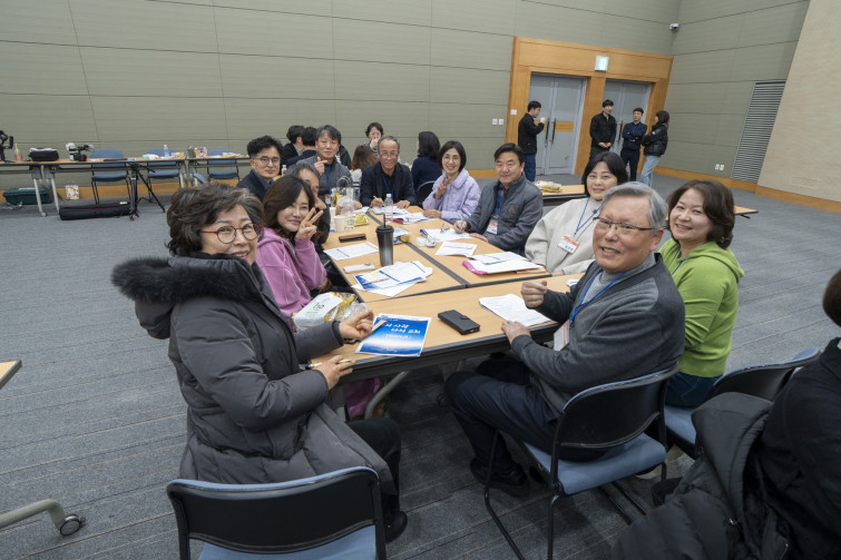 YTo1ODp7czo4OiJGaWxlTmFtZSI7czo0MDoiNzY3OWI5ZTktNGRmYi00YWY1LTkyZWEtNTMzNTBhNTQ4YTFhLmpwZyI7czoxMjoiRmlsZURhdGVUaW1lIjtpOjE3NzIzNDgzNjQ7czo4OiJGaWxlU2l6ZSI7aToxNTA0NDEzO3M6ODoiRmlsZVR5cGUiO2k6MjtzOjg6Ik1pbWVUeXBlIjtzOjEwOiJpbWFnZS9qcGVnIjtzOjEzOiJTZWN0aW9uc0ZvdW5kIjtzOjMwOiJBTllfVEFHLCBJRkQwLCBUSFVNQk5BSUwsIEVYSUYiO3M6ODoiQ09NUFVURUQiO2E6OTp7czo0OiJodG1sIjtzOjI2OiJ3aWR0aD0iMTczOSIgaGVpZ2h0PSIxMTU5IiI7czo2OiJIZWlnaHQiO2k6MTE1OTtzOjU6IldpZHRoIjtpOjE3Mzk7czo3OiJJc0NvbG9yIjtpOjE7czoxNzoiQnl0ZU9yZGVyTW90b3JvbGEiO2k6MDtzOjE1OiJBcGVydHVyZUZOdW1iZXIiO3M6NToiZi82LjMiO3M6OToiQ29weXJpZ2h0IjtzOjQ6IllBQkMiO3M6MTg6IlRodW1ibmFpbC5GaWxlVHlwZSI7aToyO3M6MTg6IlRodW1ibmFpbC5NaW1lVHlwZSI7czoxMDoiaW1hZ2UvanBlZyI7fXM6NDoiTWFrZSI7czo0OiJTT05ZIjtzOjU6Ik1vZGVsIjtzOjg6IklMQ0UtN000IjtzOjExOiJYUmVzb2x1dGlvbiI7czo1OiIyNDAvMSI7czoxMToiWVJlc29sdXRpb24iO3M6NToiMjQwLzEiO3M6MTQ6IlJlc29sdXRpb25Vbml0IjtpOjI7czo4OiJTb2Z0d2FyZSI7czo1MDoiQWRvYmUgUGhvdG9zaG9wIExpZ2h0cm9vbSBDbGFzc2ljIDE1LjIgKE1hY2ludG9zaCkiO3M6ODoiRGF0ZVRpbWUiO3M6MTk6IjIwMjY6MDM6MDEgMTI6NDI6MTYiO3M6NjoiQXJ0aXN0IjtzOjc6IllBQkNfU0ciO3M6OToiQ29weXJpZ2h0IjtzOjQ6IllBQkMiO3M6MTY6IkV4aWZfSUZEX1BvaW50ZXIiO2k6MjUyO3M6OToiVEhVTUJOQUlMIjthOjY6e3M6MTE6IkNvbXByZXNzaW9uIjtpOjY7czoxMToiWFJlc29sdXRpb24iO3M6NDoiNzIvMSI7czoxMToiWVJlc29sdXRpb24iO3M6NDoiNzIvMSI7czoxNDoiUmVzb2x1dGlvblVuaXQiO2k6MjtzOjIxOiJKUEVHSW50ZXJjaGFuZ2VGb3JtYXQiO2k6MTAzODtzOjI3OiJKUEVHSW50ZXJjaGFuZ2VGb3JtYXRMZW5ndGgiO2k6MTQ0OTk7fXM6MTI6IkV4cG9zdXJlVGltZSI7czo0OiIxLzYwIjtzOjc6IkZOdW1iZXIiO3M6NToiNjMvMTAiO3M6MTU6IkV4cG9zdXJlUHJvZ3JhbSI7aToxO3M6MTU6IklTT1NwZWVkUmF0aW5ncyI7aTo2NDA7czoxOToiVW5kZWZpbmVkVGFnOjB4ODgzMCI7aToyO3M6MTk6IlVuZGVmaW5lZFRhZzoweDg4MzIiO2k6NjQwO3M6MTE6IkV4aWZWZXJzaW9uIjtzOjQ6IjAyMzIiO3M6MTY6IkRhdGVUaW1lT3JpZ2luYWwiO3M6MTk6IjIwMjY6MDI6MjcgMjI6MTA6MTQiO3M6MTc6IkRhdGVUaW1lRGlnaXRpemVkIjtzOjE5OiIyMDI2OjAyOjI3IDIyOjEwOjE0IjtzOjE5OiJVbmRlZmluZWRUYWc6MHg5MDEwIjtzOjY6IiswOTowMCI7czoxOToiVW5kZWZpbmVkVGFnOjB4OTAxMSI7czo2OiIrMDk6MDAiO3M6MTk6IlVuZGVmaW5lZFRhZzoweDkwMTIiO3M6NjoiKzA5OjAwIjtzOjE3OiJTaHV0dGVyU3BlZWRWYWx1ZSI7czoxNToiNTkwNjg5MS8xMDAwMDAwIjtzOjEzOiJBcGVydHVyZVZhbHVlIjtzOjE1OiI1MzEwNzA0LzEwMDAwMDAiO3M6MTU6IkJyaWdodG5lc3NWYWx1ZSI7czo5OiI1NjE0LzI1NjAiO3M6MTc6IkV4cG9zdXJlQmlhc1ZhbHVlIjtzOjQ6IjAvMTAiO3M6MTY6Ik1heEFwZXJ0dXJlVmFsdWUiO3M6NzoiNzYwLzI1NiI7czoxMjoiTWV0ZXJpbmdNb2RlIjtpOjU7czoxMToiTGlnaHRTb3VyY2UiO2k6MDtzOjU6IkZsYXNoIjtpOjEzO3M6MTE6IkZvY2FsTGVuZ3RoIjtzOjY6IjE5MC8xMCI7czoxODoiU3ViU2VjVGltZU9yaWdpbmFsIjtzOjM6IjI1MyI7czoxOToiU3ViU2VjVGltZURpZ2l0aXplZCI7czozOiIyNTMiO3M6MTA6IkNvbG9yU3BhY2UiO2k6NjU1MzU7czoyMToiRm9jYWxQbGFuZVhSZXNvbHV0aW9uIjtzOjE0OiI2NDQ0OTMzOS8zMjc2OCI7czoyMToiRm9jYWxQbGFuZVlSZXNvbHV0aW9uIjtzOjE0OiI2NDQ0OTMzOS8zMjc2OCI7czoyNDoiRm9jYWxQbGFuZVJlc29sdXRpb25Vbml0IjtpOjM7czoxMDoiRmlsZVNvdXJjZSI7czoxOiIDIjtzOjk6IlNjZW5lVHlwZSI7czoxOiIBIjtzOjE0OiJDdXN0b21SZW5kZXJlZCI7aTowO3M6MTI6IkV4cG9zdXJlTW9kZSI7aToxO3M6MTI6IldoaXRlQmFsYW5jZSI7aTowO3M6MTY6IkRpZ2l0YWxab29tUmF0aW8iO3M6NToiMTYvMTYiO3M6MjE6IkZvY2FsTGVuZ3RoSW4zNW1tRmlsbSI7aToxOTtzOjE2OiJTY2VuZUNhcHR1cmVUeXBlIjtpOjA7czo4OiJDb250cmFzdCI7aTowO3M6MTA6IlNhdHVyYXRpb24iO2k6MDtzOjk6IlNoYXJwbmVzcyI7aTowO3M6MTk6IlVuZGVmaW5lZFRhZzoweEE0MzIiO2E6NDp7aTowO3M6NjoiMTYwLzEwIjtpOjE7czo2OiIzNTAvMTAiO2k6MjtzOjU6IjI4LzEwIjtpOjM7czo1OiIyOC8xMCI7fXM6MTk6IlVuZGVmaW5lZFRhZzoweEE0MzQiO3M6MjE6IkZFIDE2LTM1bW0gRjIuOCBHTSBJSSI7fQ==