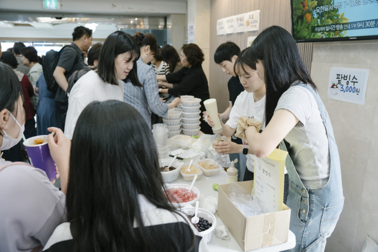 YTo1ODp7czo4OiJGaWxlTmFtZSI7czo0MDoiNzczMmE4NGQtYWJhZS00MzcwLTk1NjctZTMyNjNmODJkZjJhLmpwZyI7czoxMjoiRmlsZURhdGVUaW1lIjtpOjE3NDkzNjkxNDM7czo4OiJGaWxlU2l6ZSI7aToxMTYzMTQ2O3M6ODoiRmlsZVR5cGUiO2k6MjtzOjg6Ik1pbWVUeXBlIjtzOjEwOiJpbWFnZS9qcGVnIjtzOjEzOiJTZWN0aW9uc0ZvdW5kIjtzOjMwOiJBTllfVEFHLCBJRkQwLCBUSFVNQk5BSUwsIEVYSUYiO3M6ODoiQ09NUFVURUQiO2E6OTp7czo0OiJodG1sIjtzOjI2OiJ3aWR0aD0iMTc1MiIgaGVpZ2h0PSIxMTY4IiI7czo2OiJIZWlnaHQiO2k6MTE2ODtzOjU6IldpZHRoIjtpOjE3NTI7czo3OiJJc0NvbG9yIjtpOjE7czoxNzoiQnl0ZU9yZGVyTW90b3JvbGEiO2k6MDtzOjE1OiJBcGVydHVyZUZOdW1iZXIiO3M6NToiZi80LjAiO3M6OToiQ29weXJpZ2h0IjtzOjQ6IllBQkMiO3M6MTg6IlRodW1ibmFpbC5GaWxlVHlwZSI7aToyO3M6MTg6IlRodW1ibmFpbC5NaW1lVHlwZSI7czoxMDoiaW1hZ2UvanBlZyI7fXM6NDoiTWFrZSI7czo0OiJTT05ZIjtzOjU6Ik1vZGVsIjtzOjg6IklMQ0UtN000IjtzOjExOiJYUmVzb2x1dGlvbiI7czo1OiIyNDAvMSI7czoxMToiWVJlc29sdXRpb24iO3M6NToiMjQwLzEiO3M6MTQ6IlJlc29sdXRpb25Vbml0IjtpOjI7czo4OiJTb2Z0d2FyZSI7czo1MjoiQWRvYmUgUGhvdG9zaG9wIExpZ2h0cm9vbSBDbGFzc2ljIDE0LjMuMSAoTWFjaW50b3NoKSI7czo4OiJEYXRlVGltZSI7czoxOToiMjAyNTowNjowOCAxMzo1OTo0MCI7czo2OiJBcnRpc3QiO3M6NzoiWUFCQ19TRyI7czo5OiJDb3B5cmlnaHQiO3M6NDoiWUFCQyI7czoxNjoiRXhpZl9JRkRfUG9pbnRlciI7aToyNTQ7czo5OiJUSFVNQk5BSUwiO2E6Njp7czoxMToiQ29tcHJlc3Npb24iO2k6NjtzOjExOiJYUmVzb2x1dGlvbiI7czo0OiI3Mi8xIjtzOjExOiJZUmVzb2x1dGlvbiI7czo0OiI3Mi8xIjtzOjE0OiJSZXNvbHV0aW9uVW5pdCI7aToyO3M6MjE6IkpQRUdJbnRlcmNoYW5nZUZvcm1hdCI7aToxMDQwO3M6Mjc6IkpQRUdJbnRlcmNoYW5nZUZvcm1hdExlbmd0aCI7aToxNjA4NDt9czoxMjoiRXhwb3N1cmVUaW1lIjtzOjQ6IjEvNjAiO3M6NzoiRk51bWJlciI7czozOiI0LzEiO3M6MTU6IkV4cG9zdXJlUHJvZ3JhbSI7aToxO3M6MTU6IklTT1NwZWVkUmF0aW5ncyI7aToyNTA7czoxOToiVW5kZWZpbmVkVGFnOjB4ODgzMCI7aToyO3M6MTk6IlVuZGVmaW5lZFRhZzoweDg4MzIiO2k6MjUwO3M6MTE6IkV4aWZWZXJzaW9uIjtzOjQ6IjAyMzIiO3M6MTY6IkRhdGVUaW1lT3JpZ2luYWwiO3M6MTk6IjIwMjU6MDY6MDggMTA6MzM6NTEiO3M6MTc6IkRhdGVUaW1lRGlnaXRpemVkIjtzOjE5OiIyMDI1OjA2OjA4IDEwOjMzOjUxIjtzOjE5OiJVbmRlZmluZWRUYWc6MHg5MDEwIjtzOjY6IiswOTowMCI7czoxOToiVW5kZWZpbmVkVGFnOjB4OTAxMSI7czo2OiIrMDk6MDAiO3M6MTk6IlVuZGVmaW5lZFRhZzoweDkwMTIiO3M6NjoiKzA5OjAwIjtzOjE3OiJTaHV0dGVyU3BlZWRWYWx1ZSI7czoxNToiNTkwNjg5MS8xMDAwMDAwIjtzOjEzOiJBcGVydHVyZVZhbHVlIjtzOjM6IjQvMSI7czoxNToiQnJpZ2h0bmVzc1ZhbHVlIjtzOjk6IjczMzQvMjU2MCI7czoxNzoiRXhwb3N1cmVCaWFzVmFsdWUiO3M6NDoiMC8xMCI7czoxNjoiTWF4QXBlcnR1cmVWYWx1ZSI7czo4OiIxMDI0LzI1NiI7czoxMjoiTWV0ZXJpbmdNb2RlIjtpOjU7czoxMToiTGlnaHRTb3VyY2UiO2k6MDtzOjU6IkZsYXNoIjtpOjEzO3M6MTE6IkZvY2FsTGVuZ3RoIjtzOjY6IjI3MC8xMCI7czoxODoiU3ViU2VjVGltZU9yaWdpbmFsIjtzOjM6IjMyMSI7czoxOToiU3ViU2VjVGltZURpZ2l0aXplZCI7czozOiIzMjEiO3M6MTA6IkNvbG9yU3BhY2UiO2k6NjU1MzU7czoyMToiRm9jYWxQbGFuZVhSZXNvbHV0aW9uIjtzOjE0OiI2NDQ0OTMzOS8zMjc2OCI7czoyMToiRm9jYWxQbGFuZVlSZXNvbHV0aW9uIjtzOjE0OiI2NDQ0OTMzOS8zMjc2OCI7czoyNDoiRm9jYWxQbGFuZVJlc29sdXRpb25Vbml0IjtpOjM7czoxMDoiRmlsZVNvdXJjZSI7czoxOiIDIjtzOjk6IlNjZW5lVHlwZSI7czoxOiIBIjtzOjE0OiJDdXN0b21SZW5kZXJlZCI7aTowO3M6MTI6IkV4cG9zdXJlTW9kZSI7aToxO3M6MTI6IldoaXRlQmFsYW5jZSI7aToxO3M6MTY6IkRpZ2l0YWxab29tUmF0aW8iO3M6NToiMTYvMTYiO3M6MjE6IkZvY2FsTGVuZ3RoSW4zNW1tRmlsbSI7aToyNztzOjE2OiJTY2VuZUNhcHR1cmVUeXBlIjtpOjA7czo4OiJDb250cmFzdCI7aTowO3M6MTA6IlNhdHVyYXRpb24iO2k6MDtzOjk6IlNoYXJwbmVzcyI7aTowO3M6MTk6IlVuZGVmaW5lZFRhZzoweEE0MzIiO2E6NDp7aTowO3M6NjoiMjQwLzEwIjtpOjE7czo3OiIxMDUwLzEwIjtpOjI7czo1OiI0MC8xMCI7aTozO3M6NToiNDAvMTAiO31zOjE5OiJVbmRlZmluZWRUYWc6MHhBNDM0IjtzOjIwOiJGRSAyNC0xMDVtbSBGNCBHIE9TUyI7fQ==