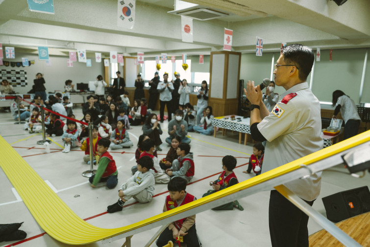 YTo1ODp7czo4OiJGaWxlTmFtZSI7czo0MDoiNzc0YjNiMzEtMTg5OC00MmY5LWI5MTctY2UyYjllZjllMTY5LmpwZyI7czoxMjoiRmlsZURhdGVUaW1lIjtpOjE3NjUwNzg5NTI7czo4OiJGaWxlU2l6ZSI7aToxNDI4MDM0O3M6ODoiRmlsZVR5cGUiO2k6MjtzOjg6Ik1pbWVUeXBlIjtzOjEwOiJpbWFnZS9qcGVnIjtzOjEzOiJTZWN0aW9uc0ZvdW5kIjtzOjMwOiJBTllfVEFHLCBJRkQwLCBUSFVNQk5BSUwsIEVYSUYiO3M6ODoiQ09NUFVURUQiO2E6OTp7czo0OiJodG1sIjtzOjI2OiJ3aWR0aD0iMTc1MiIgaGVpZ2h0PSIxMTY4IiI7czo2OiJIZWlnaHQiO2k6MTE2ODtzOjU6IldpZHRoIjtpOjE3NTI7czo3OiJJc0NvbG9yIjtpOjE7czoxNzoiQnl0ZU9yZGVyTW90b3JvbGEiO2k6MDtzOjE1OiJBcGVydHVyZUZOdW1iZXIiO3M6NToiZi8yLjgiO3M6OToiQ29weXJpZ2h0IjtzOjQ6IllBQkMiO3M6MTg6IlRodW1ibmFpbC5GaWxlVHlwZSI7aToyO3M6MTg6IlRodW1ibmFpbC5NaW1lVHlwZSI7czoxMDoiaW1hZ2UvanBlZyI7fXM6NDoiTWFrZSI7czo0OiJTT05ZIjtzOjU6Ik1vZGVsIjtzOjg6IklMQ0UtN000IjtzOjExOiJYUmVzb2x1dGlvbiI7czo1OiIyNDAvMSI7czoxMToiWVJlc29sdXRpb24iO3M6NToiMjQwLzEiO3M6MTQ6IlJlc29sdXRpb25Vbml0IjtpOjI7czo4OiJTb2Z0d2FyZSI7czo1MjoiQWRvYmUgUGhvdG9zaG9wIExpZ2h0cm9vbSBDbGFzc2ljIDE1LjAuMSAoTWFjaW50b3NoKSI7czo4OiJEYXRlVGltZSI7czoxOToiMjAyNToxMjowNyAxMjozNzo0MiI7czo2OiJBcnRpc3QiO3M6NzoiWUFCQ19TRyI7czo5OiJDb3B5cmlnaHQiO3M6NDoiWUFCQyI7czoxNjoiRXhpZl9JRkRfUG9pbnRlciI7aToyNTQ7czo5OiJUSFVNQk5BSUwiO2E6Njp7czoxMToiQ29tcHJlc3Npb24iO2k6NjtzOjExOiJYUmVzb2x1dGlvbiI7czo0OiI3Mi8xIjtzOjExOiJZUmVzb2x1dGlvbiI7czo0OiI3Mi8xIjtzOjE0OiJSZXNvbHV0aW9uVW5pdCI7aToyO3M6MjE6IkpQRUdJbnRlcmNoYW5nZUZvcm1hdCI7aToxMDQwO3M6Mjc6IkpQRUdJbnRlcmNoYW5nZUZvcm1hdExlbmd0aCI7aToxOTgyMjt9czoxMjoiRXhwb3N1cmVUaW1lIjtzOjQ6IjEvNjAiO3M6NzoiRk51bWJlciI7czo1OiIyOC8xMCI7czoxNToiRXhwb3N1cmVQcm9ncmFtIjtpOjE7czoxNToiSVNPU3BlZWRSYXRpbmdzIjtpOjgwO3M6MTk6IlVuZGVmaW5lZFRhZzoweDg4MzAiO2k6MjtzOjE5OiJVbmRlZmluZWRUYWc6MHg4ODMyIjtpOjgwO3M6MTE6IkV4aWZWZXJzaW9uIjtzOjQ6IjAyMzIiO3M6MTY6IkRhdGVUaW1lT3JpZ2luYWwiO3M6MTk6IjIwMjU6MTI6MDYgMTE6NTg6MTEiO3M6MTc6IkRhdGVUaW1lRGlnaXRpemVkIjtzOjE5OiIyMDI1OjEyOjA2IDExOjU4OjExIjtzOjE5OiJVbmRlZmluZWRUYWc6MHg5MDEwIjtzOjY6IiswOTowMCI7czoxOToiVW5kZWZpbmVkVGFnOjB4OTAxMSI7czo2OiIrMDk6MDAiO3M6MTk6IlVuZGVmaW5lZFRhZzoweDkwMTIiO3M6NjoiKzA5OjAwIjtzOjE3OiJTaHV0dGVyU3BlZWRWYWx1ZSI7czoxNToiNTkwNjg5MS8xMDAwMDAwIjtzOjEzOiJBcGVydHVyZVZhbHVlIjtzOjE1OiIyOTcwODU0LzEwMDAwMDAiO3M6MTU6IkJyaWdodG5lc3NWYWx1ZSI7czo5OiI5NzA0LzI1NjAiO3M6MTc6IkV4cG9zdXJlQmlhc1ZhbHVlIjtzOjQ6IjAvMTAiO3M6MTY6Ik1heEFwZXJ0dXJlVmFsdWUiO3M6NzoiNzYwLzI1NiI7czoxMjoiTWV0ZXJpbmdNb2RlIjtpOjU7czoxMToiTGlnaHRTb3VyY2UiO2k6MDtzOjU6IkZsYXNoIjtpOjEzO3M6MTE6IkZvY2FsTGVuZ3RoIjtzOjY6IjI1MC8xMCI7czoxODoiU3ViU2VjVGltZU9yaWdpbmFsIjtzOjM6IjQwOSI7czoxOToiU3ViU2VjVGltZURpZ2l0aXplZCI7czozOiI0MDkiO3M6MTA6IkNvbG9yU3BhY2UiO2k6NjU1MzU7czoyMToiRm9jYWxQbGFuZVhSZXNvbHV0aW9uIjtzOjE0OiI2NDQ0OTMzOS8zMjc2OCI7czoyMToiRm9jYWxQbGFuZVlSZXNvbHV0aW9uIjtzOjE0OiI2NDQ0OTMzOS8zMjc2OCI7czoyNDoiRm9jYWxQbGFuZVJlc29sdXRpb25Vbml0IjtpOjM7czoxMDoiRmlsZVNvdXJjZSI7czoxOiIDIjtzOjk6IlNjZW5lVHlwZSI7czoxOiIBIjtzOjE0OiJDdXN0b21SZW5kZXJlZCI7aTowO3M6MTI6IkV4cG9zdXJlTW9kZSI7aToxO3M6MTI6IldoaXRlQmFsYW5jZSI7aToxO3M6MTY6IkRpZ2l0YWxab29tUmF0aW8iO3M6NToiMTYvMTYiO3M6MjE6IkZvY2FsTGVuZ3RoSW4zNW1tRmlsbSI7aToyNTtzOjE2OiJTY2VuZUNhcHR1cmVUeXBlIjtpOjA7czo4OiJDb250cmFzdCI7aTowO3M6MTA6IlNhdHVyYXRpb24iO2k6MDtzOjk6IlNoYXJwbmVzcyI7aTowO3M6MTk6IlVuZGVmaW5lZFRhZzoweEE0MzIiO2E6NDp7aTowO3M6NjoiMjQwLzEwIjtpOjE7czo2OiI3MDAvMTAiO2k6MjtzOjU6IjI4LzEwIjtpOjM7czo1OiIyOC8xMCI7fXM6MTk6IlVuZGVmaW5lZFRhZzoweEE0MzQiO3M6MjE6IkZFIDI0LTcwbW0gRjIuOCBHTSBJSSI7fQ==