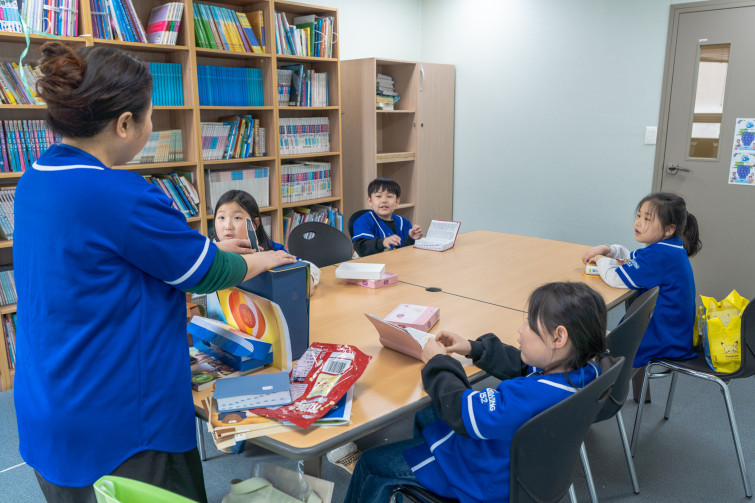 YTo1NDp7czo4OiJGaWxlTmFtZSI7czo0MDoiNzg3ODg1MWUtZjEzZi00MGQzLWJlMWMtNjMwZjFiMTZkMjk2LmpwZyI7czoxMjoiRmlsZURhdGVUaW1lIjtpOjE3NzM4MDk1MTg7czo4OiJGaWxlU2l6ZSI7aToyMDg2MjkyO3M6ODoiRmlsZVR5cGUiO2k6MjtzOjg6Ik1pbWVUeXBlIjtzOjEwOiJpbWFnZS9qcGVnIjtzOjEzOiJTZWN0aW9uc0ZvdW5kIjtzOjMwOiJBTllfVEFHLCBJRkQwLCBUSFVNQk5BSUwsIEVYSUYiO3M6ODoiQ09NUFVURUQiO2E6ODp7czo0OiJodG1sIjtzOjI2OiJ3aWR0aD0iMjEwMCIgaGVpZ2h0PSIxNDAwIiI7czo2OiJIZWlnaHQiO2k6MTQwMDtzOjU6IldpZHRoIjtpOjIxMDA7czo3OiJJc0NvbG9yIjtpOjE7czoxNzoiQnl0ZU9yZGVyTW90b3JvbGEiO2k6MDtzOjE1OiJBcGVydHVyZUZOdW1iZXIiO3M6NToiZi8yLjgiO3M6MTg6IlRodW1ibmFpbC5GaWxlVHlwZSI7aToyO3M6MTg6IlRodW1ibmFpbC5NaW1lVHlwZSI7czoxMDoiaW1hZ2UvanBlZyI7fXM6NDoiTWFrZSI7czo0OiJTT05ZIjtzOjU6Ik1vZGVsIjtzOjk6IklMQ0UtNjQwMCI7czoxMToiWFJlc29sdXRpb24iO3M6NToiMjQwLzEiO3M6MTE6IllSZXNvbHV0aW9uIjtzOjU6IjI0MC8xIjtzOjE0OiJSZXNvbHV0aW9uVW5pdCI7aToyO3M6ODoiU29mdHdhcmUiO3M6NTA6IkFkb2JlIFBob3Rvc2hvcCBMaWdodHJvb20gQ2xhc3NpYyAxNS4yIChNYWNpbnRvc2gpIjtzOjg6IkRhdGVUaW1lIjtzOjE5OiIyMDI2OjAzOjE3IDExOjIwOjMzIjtzOjE2OiJFeGlmX0lGRF9Qb2ludGVyIjtpOjIxNDtzOjk6IlRIVU1CTkFJTCI7YTo2OntzOjExOiJDb21wcmVzc2lvbiI7aTo2O3M6MTE6IlhSZXNvbHV0aW9uIjtzOjQ6IjcyLzEiO3M6MTE6IllSZXNvbHV0aW9uIjtzOjQ6IjcyLzEiO3M6MTQ6IlJlc29sdXRpb25Vbml0IjtpOjI7czoyMToiSlBFR0ludGVyY2hhbmdlRm9ybWF0IjtpOjk3NjtzOjI3OiJKUEVHSW50ZXJjaGFuZ2VGb3JtYXRMZW5ndGgiO2k6MTg2ODU7fXM6MTI6IkV4cG9zdXJlVGltZSI7czo1OiIxLzEyNSI7czo3OiJGTnVtYmVyIjtzOjU6IjI4LzEwIjtzOjE1OiJFeHBvc3VyZVByb2dyYW0iO2k6MTtzOjE1OiJJU09TcGVlZFJhdGluZ3MiO2k6MjAwO3M6MTk6IlVuZGVmaW5lZFRhZzoweDg4MzAiO2k6MjtzOjE5OiJVbmRlZmluZWRUYWc6MHg4ODMyIjtpOjIwMDtzOjExOiJFeGlmVmVyc2lvbiI7czo0OiIwMjMxIjtzOjE2OiJEYXRlVGltZU9yaWdpbmFsIjtzOjE5OiIyMDE5OjExOjEyIDAyOjQ3OjM0IjtzOjE3OiJEYXRlVGltZURpZ2l0aXplZCI7czoxOToiMjAxOToxMToxMiAwMjo0NzozNCI7czoxOToiVW5kZWZpbmVkVGFnOjB4OTAxMCI7czo2OiIrMDk6MDAiO3M6MTk6IlVuZGVmaW5lZFRhZzoweDkwMTEiO3M6NjoiKzA5OjAwIjtzOjE5OiJVbmRlZmluZWRUYWc6MHg5MDEyIjtzOjY6IiswOTowMCI7czoxNzoiU2h1dHRlclNwZWVkVmFsdWUiO3M6MTU6IjY5NjU3ODQvMTAwMDAwMCI7czoxMzoiQXBlcnR1cmVWYWx1ZSI7czoxNToiMjk3MDg1NC8xMDAwMDAwIjtzOjE1OiJCcmlnaHRuZXNzVmFsdWUiO3M6OToiOTQ1NC8yNTYwIjtzOjE3OiJFeHBvc3VyZUJpYXNWYWx1ZSI7czo0OiIwLzEwIjtzOjE2OiJNYXhBcGVydHVyZVZhbHVlIjtzOjc6Ijc2MC8yNTYiO3M6MTI6Ik1ldGVyaW5nTW9kZSI7aTo1O3M6MTE6IkxpZ2h0U291cmNlIjtpOjA7czo1OiJGbGFzaCI7aToxNjtzOjExOiJGb2NhbExlbmd0aCI7czo2OiIxOTAvMTAiO3M6MTA6IkNvbG9yU3BhY2UiO2k6MTtzOjIxOiJGb2NhbFBsYW5lWFJlc29sdXRpb24iO3M6MTQ6IjgzNjYyOTc5LzMyNzY4IjtzOjIxOiJGb2NhbFBsYW5lWVJlc29sdXRpb24iO3M6MTQ6IjgzNjYyOTc5LzMyNzY4IjtzOjI0OiJGb2NhbFBsYW5lUmVzb2x1dGlvblVuaXQiO2k6MztzOjEwOiJGaWxlU291cmNlIjtzOjE6IgMiO3M6OToiU2NlbmVUeXBlIjtzOjE6IgEiO3M6MTQ6IkN1c3RvbVJlbmRlcmVkIjtpOjA7czoxMjoiRXhwb3N1cmVNb2RlIjtpOjE7czoxMjoiV2hpdGVCYWxhbmNlIjtpOjA7czoxNjoiRGlnaXRhbFpvb21SYXRpbyI7czo1OiIxNi8xNiI7czoyMToiRm9jYWxMZW5ndGhJbjM1bW1GaWxtIjtpOjI4O3M6MTY6IlNjZW5lQ2FwdHVyZVR5cGUiO2k6MDtzOjg6IkNvbnRyYXN0IjtpOjA7czoxMDoiU2F0dXJhdGlvbiI7aTowO3M6OToiU2hhcnBuZXNzIjtpOjA7czoxOToiVW5kZWZpbmVkVGFnOjB4QTQzMiI7YTo0OntpOjA7czo2OiIxNjAvMTAiO2k6MTtzOjY6IjM1MC8xMCI7aToyO3M6NToiMjgvMTAiO2k6MztzOjU6IjI4LzEwIjt9czoxOToiVW5kZWZpbmVkVGFnOjB4QTQzNCI7czoyMToiRkUgMTYtMzVtbSBGMi44IEdNIElJIjt9