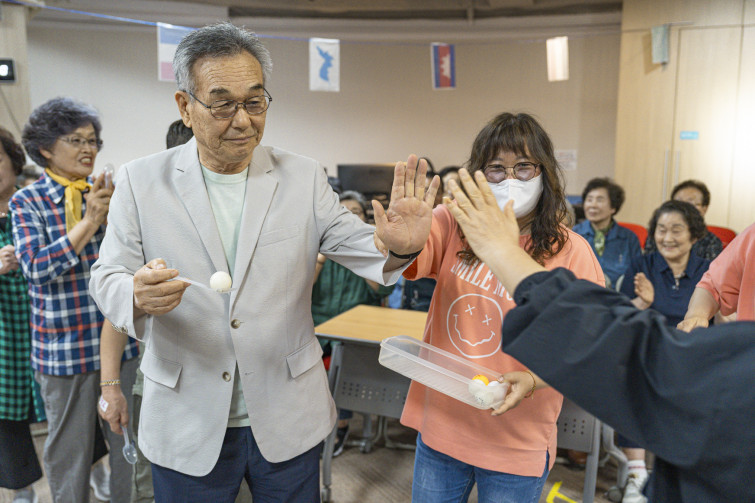 YTo1ODp7czo4OiJGaWxlTmFtZSI7czo0MDoiNzllYjg2OGUtOWY3Mi00ODEyLWE4ZmItNzc0OWFhYmNhNjU4LmpwZyI7czoxMjoiRmlsZURhdGVUaW1lIjtpOjE3NDg1ODU0NjY7czo4OiJGaWxlU2l6ZSI7aToyNjQyODczO3M6ODoiRmlsZVR5cGUiO2k6MjtzOjg6Ik1pbWVUeXBlIjtzOjEwOiJpbWFnZS9qcGVnIjtzOjEzOiJTZWN0aW9uc0ZvdW5kIjtzOjMwOiJBTllfVEFHLCBJRkQwLCBUSFVNQk5BSUwsIEVYSUYiO3M6ODoiQ09NUFVURUQiO2E6OTp7czo0OiJodG1sIjtzOjI2OiJ3aWR0aD0iMTc0NSIgaGVpZ2h0PSIxMTYzIiI7czo2OiJIZWlnaHQiO2k6MTE2MztzOjU6IldpZHRoIjtpOjE3NDU7czo3OiJJc0NvbG9yIjtpOjE7czoxNzoiQnl0ZU9yZGVyTW90b3JvbGEiO2k6MDtzOjE1OiJBcGVydHVyZUZOdW1iZXIiO3M6NToiZi8yLjgiO3M6OToiQ29weXJpZ2h0IjtzOjQ6IllBQkMiO3M6MTg6IlRodW1ibmFpbC5GaWxlVHlwZSI7aToyO3M6MTg6IlRodW1ibmFpbC5NaW1lVHlwZSI7czoxMDoiaW1hZ2UvanBlZyI7fXM6NDoiTWFrZSI7czo0OiJTT05ZIjtzOjU6Ik1vZGVsIjtzOjg6IklMQ0UtN000IjtzOjExOiJYUmVzb2x1dGlvbiI7czo1OiIyNDAvMSI7czoxMToiWVJlc29sdXRpb24iO3M6NToiMjQwLzEiO3M6MTQ6IlJlc29sdXRpb25Vbml0IjtpOjI7czo4OiJTb2Z0d2FyZSI7czo1MjoiQWRvYmUgUGhvdG9zaG9wIExpZ2h0cm9vbSBDbGFzc2ljIDE0LjMuMSAoTWFjaW50b3NoKSI7czo4OiJEYXRlVGltZSI7czoxOToiMjAyNTowNTozMCAxNTowODoxMiI7czo2OiJBcnRpc3QiO3M6NzoiWUFCQ19TRyI7czo5OiJDb3B5cmlnaHQiO3M6NDoiWUFCQyI7czoxNjoiRXhpZl9JRkRfUG9pbnRlciI7aToyNTQ7czo5OiJUSFVNQk5BSUwiO2E6Njp7czoxMToiQ29tcHJlc3Npb24iO2k6NjtzOjExOiJYUmVzb2x1dGlvbiI7czo0OiI3Mi8xIjtzOjExOiJZUmVzb2x1dGlvbiI7czo0OiI3Mi8xIjtzOjE0OiJSZXNvbHV0aW9uVW5pdCI7aToyO3M6MjE6IkpQRUdJbnRlcmNoYW5nZUZvcm1hdCI7aToxMDQwO3M6Mjc6IkpQRUdJbnRlcmNoYW5nZUZvcm1hdExlbmd0aCI7aToxNjc3NDt9czoxMjoiRXhwb3N1cmVUaW1lIjtzOjU6IjEvMjUwIjtzOjc6IkZOdW1iZXIiO3M6NToiMjgvMTAiO3M6MTU6IkV4cG9zdXJlUHJvZ3JhbSI7aToxO3M6MTU6IklTT1NwZWVkUmF0aW5ncyI7aTo2NDA7czoxOToiVW5kZWZpbmVkVGFnOjB4ODgzMCI7aToyO3M6MTk6IlVuZGVmaW5lZFRhZzoweDg4MzIiO2k6NjQwO3M6MTE6IkV4aWZWZXJzaW9uIjtzOjQ6IjAyMzIiO3M6MTY6IkRhdGVUaW1lT3JpZ2luYWwiO3M6MTk6IjIwMjU6MDU6MzAgMTE6MDI6NTYiO3M6MTc6IkRhdGVUaW1lRGlnaXRpemVkIjtzOjE5OiIyMDI1OjA1OjMwIDExOjAyOjU2IjtzOjE5OiJVbmRlZmluZWRUYWc6MHg5MDEwIjtzOjY6IiswOTowMCI7czoxOToiVW5kZWZpbmVkVGFnOjB4OTAxMSI7czo2OiIrMDk6MDAiO3M6MTk6IlVuZGVmaW5lZFRhZzoweDkwMTIiO3M6NjoiKzA5OjAwIjtzOjE3OiJTaHV0dGVyU3BlZWRWYWx1ZSI7czoxNToiNzk2NTc4NC8xMDAwMDAwIjtzOjEzOiJBcGVydHVyZVZhbHVlIjtzOjE1OiIyOTcwODU0LzEwMDAwMDAiO3M6MTU6IkJyaWdodG5lc3NWYWx1ZSI7czo5OiI0MTk0LzI1NjAiO3M6MTc6IkV4cG9zdXJlQmlhc1ZhbHVlIjtzOjQ6IjAvMTAiO3M6MTY6Ik1heEFwZXJ0dXJlVmFsdWUiO3M6NzoiNzYwLzI1NiI7czoxMjoiTWV0ZXJpbmdNb2RlIjtpOjU7czoxMToiTGlnaHRTb3VyY2UiO2k6MDtzOjU6IkZsYXNoIjtpOjE2O3M6MTE6IkZvY2FsTGVuZ3RoIjtzOjY6IjM0MC8xMCI7czoxODoiU3ViU2VjVGltZU9yaWdpbmFsIjtzOjM6IjQzMSI7czoxOToiU3ViU2VjVGltZURpZ2l0aXplZCI7czozOiI0MzEiO3M6MTA6IkNvbG9yU3BhY2UiO2k6NjU1MzU7czoyMToiRm9jYWxQbGFuZVhSZXNvbHV0aW9uIjtzOjE0OiI2NDQ0OTMzOS8zMjc2OCI7czoyMToiRm9jYWxQbGFuZVlSZXNvbHV0aW9uIjtzOjE0OiI2NDQ0OTMzOS8zMjc2OCI7czoyNDoiRm9jYWxQbGFuZVJlc29sdXRpb25Vbml0IjtpOjM7czoxMDoiRmlsZVNvdXJjZSI7czoxOiIDIjtzOjk6IlNjZW5lVHlwZSI7czoxOiIBIjtzOjE0OiJDdXN0b21SZW5kZXJlZCI7aTowO3M6MTI6IkV4cG9zdXJlTW9kZSI7aToxO3M6MTI6IldoaXRlQmFsYW5jZSI7aToxO3M6MTY6IkRpZ2l0YWxab29tUmF0aW8iO3M6NToiMTYvMTYiO3M6MjE6IkZvY2FsTGVuZ3RoSW4zNW1tRmlsbSI7aTozNDtzOjE2OiJTY2VuZUNhcHR1cmVUeXBlIjtpOjA7czo4OiJDb250cmFzdCI7aTowO3M6MTA6IlNhdHVyYXRpb24iO2k6MDtzOjk6IlNoYXJwbmVzcyI7aTowO3M6MTk6IlVuZGVmaW5lZFRhZzoweEE0MzIiO2E6NDp7aTowO3M6NjoiMjQwLzEwIjtpOjE7czo2OiI3MDAvMTAiO2k6MjtzOjU6IjI4LzEwIjtpOjM7czo1OiIyOC8xMCI7fXM6MTk6IlVuZGVmaW5lZFRhZzoweEE0MzQiO3M6MjE6IkZFIDI0LTcwbW0gRjIuOCBHTSBJSSI7fQ==