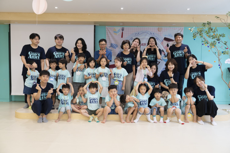 YTo1ODp7czo4OiJGaWxlTmFtZSI7czo0MDoiN2JkNDZmMTQtNGFiOS00YzlhLTg4MzUtNTI1ZmE1NTEyM2JjLmpwZyI7czoxMjoiRmlsZURhdGVUaW1lIjtpOjE3NTMxNDY1MjQ7czo4OiJGaWxlU2l6ZSI7aToxMjkxNTI5O3M6ODoiRmlsZVR5cGUiO2k6MjtzOjg6Ik1pbWVUeXBlIjtzOjEwOiJpbWFnZS9qcGVnIjtzOjEzOiJTZWN0aW9uc0ZvdW5kIjtzOjMwOiJBTllfVEFHLCBJRkQwLCBUSFVNQk5BSUwsIEVYSUYiO3M6ODoiQ09NUFVURUQiO2E6OTp7czo0OiJodG1sIjtzOjI2OiJ3aWR0aD0iMTc1MiIgaGVpZ2h0PSIxMTY4IiI7czo2OiJIZWlnaHQiO2k6MTE2ODtzOjU6IldpZHRoIjtpOjE3NTI7czo3OiJJc0NvbG9yIjtpOjE7czoxNzoiQnl0ZU9yZGVyTW90b3JvbGEiO2k6MDtzOjE1OiJBcGVydHVyZUZOdW1iZXIiO3M6NToiZi8zLjUiO3M6OToiQ29weXJpZ2h0IjtzOjQ6IllBQkMiO3M6MTg6IlRodW1ibmFpbC5GaWxlVHlwZSI7aToyO3M6MTg6IlRodW1ibmFpbC5NaW1lVHlwZSI7czoxMDoiaW1hZ2UvanBlZyI7fXM6NDoiTWFrZSI7czo0OiJTT05ZIjtzOjU6Ik1vZGVsIjtzOjg6IklMQ0UtN000IjtzOjExOiJYUmVzb2x1dGlvbiI7czo1OiIyNDAvMSI7czoxMToiWVJlc29sdXRpb24iO3M6NToiMjQwLzEiO3M6MTQ6IlJlc29sdXRpb25Vbml0IjtpOjI7czo4OiJTb2Z0d2FyZSI7czo1MDoiQWRvYmUgUGhvdG9zaG9wIExpZ2h0cm9vbSBDbGFzc2ljIDE0LjQgKE1hY2ludG9zaCkiO3M6ODoiRGF0ZVRpbWUiO3M6MTk6IjIwMjU6MDc6MjIgMDk6NTg6NTMiO3M6NjoiQXJ0aXN0IjtzOjc6IllBQkNfU0ciO3M6OToiQ29weXJpZ2h0IjtzOjQ6IllBQkMiO3M6MTY6IkV4aWZfSUZEX1BvaW50ZXIiO2k6MjUyO3M6OToiVEhVTUJOQUlMIjthOjY6e3M6MTE6IkNvbXByZXNzaW9uIjtpOjY7czoxMToiWFJlc29sdXRpb24iO3M6NDoiNzIvMSI7czoxMToiWVJlc29sdXRpb24iO3M6NDoiNzIvMSI7czoxNDoiUmVzb2x1dGlvblVuaXQiO2k6MjtzOjIxOiJKUEVHSW50ZXJjaGFuZ2VGb3JtYXQiO2k6MTAzODtzOjI3OiJKUEVHSW50ZXJjaGFuZ2VGb3JtYXRMZW5ndGgiO2k6MTc0NDc7fXM6MTI6IkV4cG9zdXJlVGltZSI7czo0OiIxLzYwIjtzOjc6IkZOdW1iZXIiO3M6NToiMzUvMTAiO3M6MTU6IkV4cG9zdXJlUHJvZ3JhbSI7aToxO3M6MTU6IklTT1NwZWVkUmF0aW5ncyI7aToyNTA7czoxOToiVW5kZWZpbmVkVGFnOjB4ODgzMCI7aToyO3M6MTk6IlVuZGVmaW5lZFRhZzoweDg4MzIiO2k6MjUwO3M6MTE6IkV4aWZWZXJzaW9uIjtzOjQ6IjAyMzIiO3M6MTY6IkRhdGVUaW1lT3JpZ2luYWwiO3M6MTk6IjIwMjU6MDc6MjAgMTI6MDY6NTAiO3M6MTc6IkRhdGVUaW1lRGlnaXRpemVkIjtzOjE5OiIyMDI1OjA3OjIwIDEyOjA2OjUwIjtzOjE5OiJVbmRlZmluZWRUYWc6MHg5MDEwIjtzOjY6IiswOTowMCI7czoxOToiVW5kZWZpbmVkVGFnOjB4OTAxMSI7czo2OiIrMDk6MDAiO3M6MTk6IlVuZGVmaW5lZFRhZzoweDkwMTIiO3M6NjoiKzA5OjAwIjtzOjE3OiJTaHV0dGVyU3BlZWRWYWx1ZSI7czoxNToiNTkwNjg5MS8xMDAwMDAwIjtzOjEzOiJBcGVydHVyZVZhbHVlIjtzOjEzOiIzNjE0NzEvMTAwMDAwIjtzOjE1OiJCcmlnaHRuZXNzVmFsdWUiO3M6OToiOTc5NC8yNTYwIjtzOjE3OiJFeHBvc3VyZUJpYXNWYWx1ZSI7czo0OiIwLzEwIjtzOjE2OiJNYXhBcGVydHVyZVZhbHVlIjtzOjc6Ijc2MC8yNTYiO3M6MTI6Ik1ldGVyaW5nTW9kZSI7aTo1O3M6MTE6IkxpZ2h0U291cmNlIjtpOjA7czo1OiJGbGFzaCI7aToxMztzOjExOiJGb2NhbExlbmd0aCI7czo2OiIzMjAvMTAiO3M6MTg6IlN1YlNlY1RpbWVPcmlnaW5hbCI7czozOiI4NjQiO3M6MTk6IlN1YlNlY1RpbWVEaWdpdGl6ZWQiO3M6MzoiODY0IjtzOjEwOiJDb2xvclNwYWNlIjtpOjY1NTM1O3M6MjE6IkZvY2FsUGxhbmVYUmVzb2x1dGlvbiI7czoxNDoiNjQ0NDkzMzkvMzI3NjgiO3M6MjE6IkZvY2FsUGxhbmVZUmVzb2x1dGlvbiI7czoxNDoiNjQ0NDkzMzkvMzI3NjgiO3M6MjQ6IkZvY2FsUGxhbmVSZXNvbHV0aW9uVW5pdCI7aTozO3M6MTA6IkZpbGVTb3VyY2UiO3M6MToiAyI7czo5OiJTY2VuZVR5cGUiO3M6MToiASI7czoxNDoiQ3VzdG9tUmVuZGVyZWQiO2k6MDtzOjEyOiJFeHBvc3VyZU1vZGUiO2k6MTtzOjEyOiJXaGl0ZUJhbGFuY2UiO2k6MTtzOjE2OiJEaWdpdGFsWm9vbVJhdGlvIjtzOjU6IjE2LzE2IjtzOjIxOiJGb2NhbExlbmd0aEluMzVtbUZpbG0iO2k6MzI7czoxNjoiU2NlbmVDYXB0dXJlVHlwZSI7aTowO3M6ODoiQ29udHJhc3QiO2k6MDtzOjEwOiJTYXR1cmF0aW9uIjtpOjA7czo5OiJTaGFycG5lc3MiO2k6MDtzOjE5OiJVbmRlZmluZWRUYWc6MHhBNDMyIjthOjQ6e2k6MDtzOjY6IjI0MC8xMCI7aToxO3M6NjoiNzAwLzEwIjtpOjI7czo1OiIyOC8xMCI7aTozO3M6NToiMjgvMTAiO31zOjE5OiJVbmRlZmluZWRUYWc6MHhBNDM0IjtzOjIxOiJGRSAyNC03MG1tIEYyLjggR00gSUkiO30=