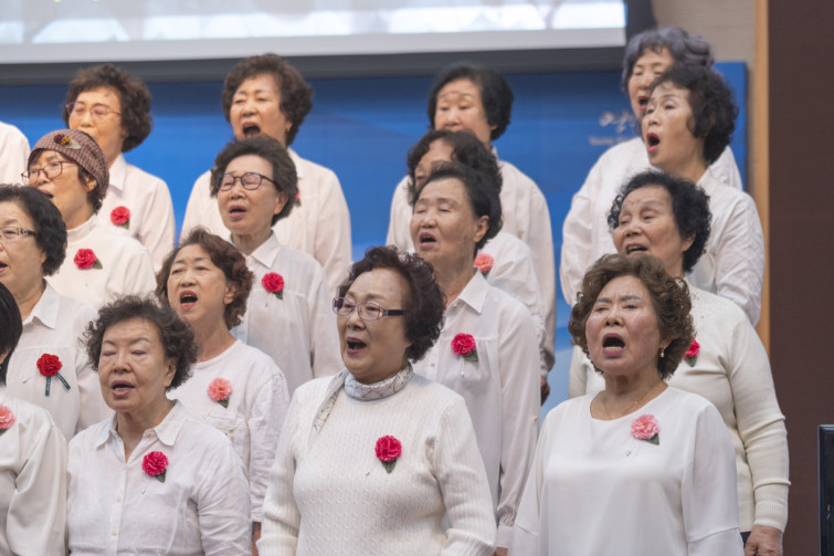 YTo1ODp7czo4OiJGaWxlTmFtZSI7czo0MDoiN2Q5YTljZTQtZTgwOC00ZWIyLWJlODgtZjEwMjlkMGE4YmNkLmpwZyI7czoxMjoiRmlsZURhdGVUaW1lIjtpOjE3NDcwOTY4MzI7czo4OiJGaWxlU2l6ZSI7aToxMjI1NzU0O3M6ODoiRmlsZVR5cGUiO2k6MjtzOjg6Ik1pbWVUeXBlIjtzOjEwOiJpbWFnZS9qcGVnIjtzOjEzOiJTZWN0aW9uc0ZvdW5kIjtzOjMwOiJBTllfVEFHLCBJRkQwLCBUSFVNQk5BSUwsIEVYSUYiO3M6ODoiQ09NUFVURUQiO2E6OTp7czo0OiJodG1sIjtzOjI2OiJ3aWR0aD0iMTc1MiIgaGVpZ2h0PSIxMTY4IiI7czo2OiJIZWlnaHQiO2k6MTE2ODtzOjU6IldpZHRoIjtpOjE3NTI7czo3OiJJc0NvbG9yIjtpOjE7czoxNzoiQnl0ZU9yZGVyTW90b3JvbGEiO2k6MDtzOjE1OiJBcGVydHVyZUZOdW1iZXIiO3M6NToiZi80LjAiO3M6OToiQ29weXJpZ2h0IjtzOjQ6IllBQkMiO3M6MTg6IlRodW1ibmFpbC5GaWxlVHlwZSI7aToyO3M6MTg6IlRodW1ibmFpbC5NaW1lVHlwZSI7czoxMDoiaW1hZ2UvanBlZyI7fXM6NDoiTWFrZSI7czo0OiJTT05ZIjtzOjU6Ik1vZGVsIjtzOjg6IklMQ0UtN000IjtzOjExOiJYUmVzb2x1dGlvbiI7czo1OiIyNDAvMSI7czoxMToiWVJlc29sdXRpb24iO3M6NToiMjQwLzEiO3M6MTQ6IlJlc29sdXRpb25Vbml0IjtpOjI7czo4OiJTb2Z0d2FyZSI7czo1MjoiQWRvYmUgUGhvdG9zaG9wIExpZ2h0cm9vbSBDbGFzc2ljIDE0LjMuMSAoTWFjaW50b3NoKSI7czo4OiJEYXRlVGltZSI7czoxOToiMjAyNTowNToxMSAyMToyMzowMCI7czo2OiJBcnRpc3QiO3M6NzoiWUFCQ19TRyI7czo5OiJDb3B5cmlnaHQiO3M6NDoiWUFCQyI7czoxNjoiRXhpZl9JRkRfUG9pbnRlciI7aToyNTQ7czo5OiJUSFVNQk5BSUwiO2E6Njp7czoxMToiQ29tcHJlc3Npb24iO2k6NjtzOjExOiJYUmVzb2x1dGlvbiI7czo0OiI3Mi8xIjtzOjExOiJZUmVzb2x1dGlvbiI7czo0OiI3Mi8xIjtzOjE0OiJSZXNvbHV0aW9uVW5pdCI7aToyO3M6MjE6IkpQRUdJbnRlcmNoYW5nZUZvcm1hdCI7aToxMDQwO3M6Mjc6IkpQRUdJbnRlcmNoYW5nZUZvcm1hdExlbmd0aCI7aToxNjMzNjt9czoxMjoiRXhwb3N1cmVUaW1lIjtzOjU6IjEvMTYwIjtzOjc6IkZOdW1iZXIiO3M6MzoiNC8xIjtzOjE1OiJFeHBvc3VyZVByb2dyYW0iO2k6MTtzOjE1OiJJU09TcGVlZFJhdGluZ3MiO2k6NTAwO3M6MTk6IlVuZGVmaW5lZFRhZzoweDg4MzAiO2k6MjtzOjE5OiJVbmRlZmluZWRUYWc6MHg4ODMyIjtpOjUwMDtzOjExOiJFeGlmVmVyc2lvbiI7czo0OiIwMjMyIjtzOjE2OiJEYXRlVGltZU9yaWdpbmFsIjtzOjE5OiIyMDI1OjA1OjExIDExOjQ4OjIyIjtzOjE3OiJEYXRlVGltZURpZ2l0aXplZCI7czoxOToiMjAyNTowNToxMSAxMTo0ODoyMiI7czoxOToiVW5kZWZpbmVkVGFnOjB4OTAxMCI7czo2OiIrMDk6MDAiO3M6MTk6IlVuZGVmaW5lZFRhZzoweDkwMTEiO3M6NjoiKzA5OjAwIjtzOjE5OiJVbmRlZmluZWRUYWc6MHg5MDEyIjtzOjY6IiswOTowMCI7czoxNzoiU2h1dHRlclNwZWVkVmFsdWUiO3M6MTU6IjczMjE5MjgvMTAwMDAwMCI7czoxMzoiQXBlcnR1cmVWYWx1ZSI7czozOiI0LzEiO3M6MTU6IkJyaWdodG5lc3NWYWx1ZSI7czo5OiI3ODQ0LzI1NjAiO3M6MTc6IkV4cG9zdXJlQmlhc1ZhbHVlIjtzOjQ6IjAvMTAiO3M6MTY6Ik1heEFwZXJ0dXJlVmFsdWUiO3M6ODoiMTAyNC8yNTYiO3M6MTI6Ik1ldGVyaW5nTW9kZSI7aTo1O3M6MTE6IkxpZ2h0U291cmNlIjtpOjA7czo1OiJGbGFzaCI7aToxNjtzOjExOiJGb2NhbExlbmd0aCI7czo2OiI5NzAvMTAiO3M6MTg6IlN1YlNlY1RpbWVPcmlnaW5hbCI7czozOiIyODciO3M6MTk6IlN1YlNlY1RpbWVEaWdpdGl6ZWQiO3M6MzoiMjg3IjtzOjEwOiJDb2xvclNwYWNlIjtpOjY1NTM1O3M6MjE6IkZvY2FsUGxhbmVYUmVzb2x1dGlvbiI7czoxNDoiNjQ0NDkzMzkvMzI3NjgiO3M6MjE6IkZvY2FsUGxhbmVZUmVzb2x1dGlvbiI7czoxNDoiNjQ0NDkzMzkvMzI3NjgiO3M6MjQ6IkZvY2FsUGxhbmVSZXNvbHV0aW9uVW5pdCI7aTozO3M6MTA6IkZpbGVTb3VyY2UiO3M6MToiAyI7czo5OiJTY2VuZVR5cGUiO3M6MToiASI7czoxNDoiQ3VzdG9tUmVuZGVyZWQiO2k6MDtzOjEyOiJFeHBvc3VyZU1vZGUiO2k6MTtzOjEyOiJXaGl0ZUJhbGFuY2UiO2k6MDtzOjE2OiJEaWdpdGFsWm9vbVJhdGlvIjtzOjU6IjE2LzE2IjtzOjIxOiJGb2NhbExlbmd0aEluMzVtbUZpbG0iO2k6OTc7czoxNjoiU2NlbmVDYXB0dXJlVHlwZSI7aTowO3M6ODoiQ29udHJhc3QiO2k6MDtzOjEwOiJTYXR1cmF0aW9uIjtpOjA7czo5OiJTaGFycG5lc3MiO2k6MDtzOjE5OiJVbmRlZmluZWRUYWc6MHhBNDMyIjthOjQ6e2k6MDtzOjY6IjcwMC8xMCI7aToxO3M6NzoiMjAwMC8xMCI7aToyO3M6NToiNDAvMTAiO2k6MztzOjU6IjQwLzEwIjt9czoxOToiVW5kZWZpbmVkVGFnOjB4QTQzNCI7czoyMDoiRkUgNzAtMjAwbW0gRjQgRyBPU1MiO30=