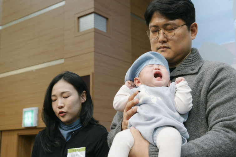 YTo1ODp7czo4OiJGaWxlTmFtZSI7czo0MDoiN2Y5MDY5YzQtZGM3Ny00NjVmLWFhZTQtYjY2NGJlMzZjMTc1LmpwZyI7czoxMjoiRmlsZURhdGVUaW1lIjtpOjE3NjQ4Mjk3NjA7czo4OiJGaWxlU2l6ZSI7aToxMDk5OTIyO3M6ODoiRmlsZVR5cGUiO2k6MjtzOjg6Ik1pbWVUeXBlIjtzOjEwOiJpbWFnZS9qcGVnIjtzOjEzOiJTZWN0aW9uc0ZvdW5kIjtzOjMwOiJBTllfVEFHLCBJRkQwLCBUSFVNQk5BSUwsIEVYSUYiO3M6ODoiQ09NUFVURUQiO2E6OTp7czo0OiJodG1sIjtzOjI2OiJ3aWR0aD0iMTU5NiIgaGVpZ2h0PSIxMDY0IiI7czo2OiJIZWlnaHQiO2k6MTA2NDtzOjU6IldpZHRoIjtpOjE1OTY7czo3OiJJc0NvbG9yIjtpOjE7czoxNzoiQnl0ZU9yZGVyTW90b3JvbGEiO2k6MDtzOjE1OiJBcGVydHVyZUZOdW1iZXIiO3M6NToiZi81LjYiO3M6OToiQ29weXJpZ2h0IjtzOjQ6IllBQkMiO3M6MTg6IlRodW1ibmFpbC5GaWxlVHlwZSI7aToyO3M6MTg6IlRodW1ibmFpbC5NaW1lVHlwZSI7czoxMDoiaW1hZ2UvanBlZyI7fXM6NDoiTWFrZSI7czo0OiJTT05ZIjtzOjU6Ik1vZGVsIjtzOjg6IklMQ0UtN000IjtzOjExOiJYUmVzb2x1dGlvbiI7czo1OiIyNDAvMSI7czoxMToiWVJlc29sdXRpb24iO3M6NToiMjQwLzEiO3M6MTQ6IlJlc29sdXRpb25Vbml0IjtpOjI7czo4OiJTb2Z0d2FyZSI7czo1MjoiQWRvYmUgUGhvdG9zaG9wIExpZ2h0cm9vbSBDbGFzc2ljIDE1LjAuMSAoTWFjaW50b3NoKSI7czo4OiJEYXRlVGltZSI7czoxOToiMjAyNToxMjowNCAxNToyNzozMyI7czo2OiJBcnRpc3QiO3M6NzoiWUFCQ19TRyI7czo5OiJDb3B5cmlnaHQiO3M6NDoiWUFCQyI7czoxNjoiRXhpZl9JRkRfUG9pbnRlciI7aToyNTQ7czo5OiJUSFVNQk5BSUwiO2E6Njp7czoxMToiQ29tcHJlc3Npb24iO2k6NjtzOjExOiJYUmVzb2x1dGlvbiI7czo0OiI3Mi8xIjtzOjExOiJZUmVzb2x1dGlvbiI7czo0OiI3Mi8xIjtzOjE0OiJSZXNvbHV0aW9uVW5pdCI7aToyO3M6MjE6IkpQRUdJbnRlcmNoYW5nZUZvcm1hdCI7aToxMDQwO3M6Mjc6IkpQRUdJbnRlcmNoYW5nZUZvcm1hdExlbmd0aCI7aToxMjYzODt9czoxMjoiRXhwb3N1cmVUaW1lIjtzOjU6IjEvMjUwIjtzOjc6IkZOdW1iZXIiO3M6NToiNTYvMTAiO3M6MTU6IkV4cG9zdXJlUHJvZ3JhbSI7aToxO3M6MTU6IklTT1NwZWVkUmF0aW5ncyI7aTo2NDA7czoxOToiVW5kZWZpbmVkVGFnOjB4ODgzMCI7aToyO3M6MTk6IlVuZGVmaW5lZFRhZzoweDg4MzIiO2k6NjQwO3M6MTE6IkV4aWZWZXJzaW9uIjtzOjQ6IjAyMzIiO3M6MTY6IkRhdGVUaW1lT3JpZ2luYWwiO3M6MTk6IjIwMjU6MTE6MzAgMTI6MjY6NTEiO3M6MTc6IkRhdGVUaW1lRGlnaXRpemVkIjtzOjE5OiIyMDI1OjExOjMwIDEyOjI2OjUxIjtzOjE5OiJVbmRlZmluZWRUYWc6MHg5MDEwIjtzOjY6IiswOTowMCI7czoxOToiVW5kZWZpbmVkVGFnOjB4OTAxMSI7czo2OiIrMDk6MDAiO3M6MTk6IlVuZGVmaW5lZFRhZzoweDkwMTIiO3M6NjoiKzA5OjAwIjtzOjE3OiJTaHV0dGVyU3BlZWRWYWx1ZSI7czoxNToiNzk2NTc4NC8xMDAwMDAwIjtzOjEzOiJBcGVydHVyZVZhbHVlIjtzOjE1OiI0OTcwODU0LzEwMDAwMDAiO3M6MTU6IkJyaWdodG5lc3NWYWx1ZSI7czo5OiI3MDA0LzI1NjAiO3M6MTc6IkV4cG9zdXJlQmlhc1ZhbHVlIjtzOjQ6IjAvMTAiO3M6MTY6Ik1heEFwZXJ0dXJlVmFsdWUiO3M6NzoiNzYwLzI1NiI7czoxMjoiTWV0ZXJpbmdNb2RlIjtpOjU7czoxMToiTGlnaHRTb3VyY2UiO2k6MDtzOjU6IkZsYXNoIjtpOjEzO3M6MTE6IkZvY2FsTGVuZ3RoIjtzOjY6IjQzMC8xMCI7czoxODoiU3ViU2VjVGltZU9yaWdpbmFsIjtzOjM6IjMzMSI7czoxOToiU3ViU2VjVGltZURpZ2l0aXplZCI7czozOiIzMzEiO3M6MTA6IkNvbG9yU3BhY2UiO2k6NjU1MzU7czoyMToiRm9jYWxQbGFuZVhSZXNvbHV0aW9uIjtzOjE0OiI2NDQ0OTMzOS8zMjc2OCI7czoyMToiRm9jYWxQbGFuZVlSZXNvbHV0aW9uIjtzOjE0OiI2NDQ0OTMzOS8zMjc2OCI7czoyNDoiRm9jYWxQbGFuZVJlc29sdXRpb25Vbml0IjtpOjM7czoxMDoiRmlsZVNvdXJjZSI7czoxOiIDIjtzOjk6IlNjZW5lVHlwZSI7czoxOiIBIjtzOjE0OiJDdXN0b21SZW5kZXJlZCI7aTowO3M6MTI6IkV4cG9zdXJlTW9kZSI7aToxO3M6MTI6IldoaXRlQmFsYW5jZSI7aToxO3M6MTY6IkRpZ2l0YWxab29tUmF0aW8iO3M6NToiMTYvMTYiO3M6MjE6IkZvY2FsTGVuZ3RoSW4zNW1tRmlsbSI7aTo0MztzOjE2OiJTY2VuZUNhcHR1cmVUeXBlIjtpOjA7czo4OiJDb250cmFzdCI7aTowO3M6MTA6IlNhdHVyYXRpb24iO2k6MDtzOjk6IlNoYXJwbmVzcyI7aTowO3M6MTk6IlVuZGVmaW5lZFRhZzoweEE0MzIiO2E6NDp7aTowO3M6NjoiMjQwLzEwIjtpOjE7czo2OiI3MDAvMTAiO2k6MjtzOjU6IjI4LzEwIjtpOjM7czo1OiIyOC8xMCI7fXM6MTk6IlVuZGVmaW5lZFRhZzoweEE0MzQiO3M6MjE6IkZFIDI0LTcwbW0gRjIuOCBHTSBJSSI7fQ==